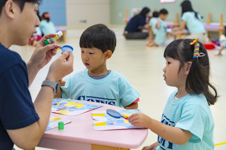 YTo1ODp7czo4OiJGaWxlTmFtZSI7czo0MDoiMDFjYTg5NjktOTRjMS00YmVkLWI5YzAtZDM0MDBmZTQ1OGYyLmpwZyI7czoxMjoiRmlsZURhdGVUaW1lIjtpOjE3NTI1NDMxOTE7czo4OiJGaWxlU2l6ZSI7aToxMTUyMzE2O3M6ODoiRmlsZVR5cGUiO2k6MjtzOjg6Ik1pbWVUeXBlIjtzOjEwOiJpbWFnZS9qcGVnIjtzOjEzOiJTZWN0aW9uc0ZvdW5kIjtzOjMwOiJBTllfVEFHLCBJRkQwLCBUSFVNQk5BSUwsIEVYSUYiO3M6ODoiQ09NUFVURUQiO2E6OTp7czo0OiJodG1sIjtzOjI2OiJ3aWR0aD0iMTc1MiIgaGVpZ2h0PSIxMTY4IiI7czo2OiJIZWlnaHQiO2k6MTE2ODtzOjU6IldpZHRoIjtpOjE3NTI7czo3OiJJc0NvbG9yIjtpOjE7czoxNzoiQnl0ZU9yZGVyTW90b3JvbGEiO2k6MDtzOjE1OiJBcGVydHVyZUZOdW1iZXIiO3M6NToiZi80LjAiO3M6OToiQ29weXJpZ2h0IjtzOjQ6IllBQkMiO3M6MTg6IlRodW1ibmFpbC5GaWxlVHlwZSI7aToyO3M6MTg6IlRodW1ibmFpbC5NaW1lVHlwZSI7czoxMDoiaW1hZ2UvanBlZyI7fXM6NDoiTWFrZSI7czo0OiJTT05ZIjtzOjU6Ik1vZGVsIjtzOjg6IklMQ0UtN000IjtzOjExOiJYUmVzb2x1dGlvbiI7czo1OiIyNDAvMSI7czoxMToiWVJlc29sdXRpb24iO3M6NToiMjQwLzEiO3M6MTQ6IlJlc29sdXRpb25Vbml0IjtpOjI7czo4OiJTb2Z0d2FyZSI7czo1MDoiQWRvYmUgUGhvdG9zaG9wIExpZ2h0cm9vbSBDbGFzc2ljIDE0LjQgKE1hY2ludG9zaCkiO3M6ODoiRGF0ZVRpbWUiO3M6MTk6IjIwMjU6MDc6MTUgMTA6Mjk6MDIiO3M6NjoiQXJ0aXN0IjtzOjc6IllBQkNfU0ciO3M6OToiQ29weXJpZ2h0IjtzOjQ6IllBQkMiO3M6MTY6IkV4aWZfSUZEX1BvaW50ZXIiO2k6MjUyO3M6OToiVEhVTUJOQUlMIjthOjY6e3M6MTE6IkNvbXByZXNzaW9uIjtpOjY7czoxMToiWFJlc29sdXRpb24iO3M6NDoiNzIvMSI7czoxMToiWVJlc29sdXRpb24iO3M6NDoiNzIvMSI7czoxNDoiUmVzb2x1dGlvblVuaXQiO2k6MjtzOjIxOiJKUEVHSW50ZXJjaGFuZ2VGb3JtYXQiO2k6MTAzODtzOjI3OiJKUEVHSW50ZXJjaGFuZ2VGb3JtYXRMZW5ndGgiO2k6MTY2MjA7fXM6MTI6IkV4cG9zdXJlVGltZSI7czo1OiIxLzEyNSI7czo3OiJGTnVtYmVyIjtzOjM6IjQvMSI7czoxNToiRXhwb3N1cmVQcm9ncmFtIjtpOjE7czoxNToiSVNPU3BlZWRSYXRpbmdzIjtpOjMyMDtzOjE5OiJVbmRlZmluZWRUYWc6MHg4ODMwIjtpOjI7czoxOToiVW5kZWZpbmVkVGFnOjB4ODgzMiI7aTozMjA7czoxMToiRXhpZlZlcnNpb24iO3M6NDoiMDIzMiI7czoxNjoiRGF0ZVRpbWVPcmlnaW5hbCI7czoxOToiMjAyNTowNzoxMyAxMjoxMTo0MyI7czoxNzoiRGF0ZVRpbWVEaWdpdGl6ZWQiO3M6MTk6IjIwMjU6MDc6MTMgMTI6MTE6NDMiO3M6MTk6IlVuZGVmaW5lZFRhZzoweDkwMTAiO3M6NjoiKzA5OjAwIjtzOjE5OiJVbmRlZmluZWRUYWc6MHg5MDExIjtzOjY6IiswOTowMCI7czoxOToiVW5kZWZpbmVkVGFnOjB4OTAxMiI7czo2OiIrMDk6MDAiO3M6MTc6IlNodXR0ZXJTcGVlZFZhbHVlIjtzOjE1OiI2OTY1Nzg0LzEwMDAwMDAiO3M6MTM6IkFwZXJ0dXJlVmFsdWUiO3M6MzoiNC8xIjtzOjE1OiJCcmlnaHRuZXNzVmFsdWUiO3M6OToiODQzNC8yNTYwIjtzOjE3OiJFeHBvc3VyZUJpYXNWYWx1ZSI7czo0OiIwLzEwIjtzOjE2OiJNYXhBcGVydHVyZVZhbHVlIjtzOjg6IjEwMjQvMjU2IjtzOjEyOiJNZXRlcmluZ01vZGUiO2k6NTtzOjExOiJMaWdodFNvdXJjZSI7aTowO3M6NToiRmxhc2giO2k6MTM7czoxMToiRm9jYWxMZW5ndGgiO3M6NjoiNjYwLzEwIjtzOjE4OiJTdWJTZWNUaW1lT3JpZ2luYWwiO3M6MzoiNjkwIjtzOjE5OiJTdWJTZWNUaW1lRGlnaXRpemVkIjtzOjM6IjY5MCI7czoxMDoiQ29sb3JTcGFjZSI7aTo2NTUzNTtzOjIxOiJGb2NhbFBsYW5lWFJlc29sdXRpb24iO3M6MTQ6IjY0NDQ5MzM5LzMyNzY4IjtzOjIxOiJGb2NhbFBsYW5lWVJlc29sdXRpb24iO3M6MTQ6IjY0NDQ5MzM5LzMyNzY4IjtzOjI0OiJGb2NhbFBsYW5lUmVzb2x1dGlvblVuaXQiO2k6MztzOjEwOiJGaWxlU291cmNlIjtzOjE6IgMiO3M6OToiU2NlbmVUeXBlIjtzOjE6IgEiO3M6MTQ6IkN1c3RvbVJlbmRlcmVkIjtpOjA7czoxMjoiRXhwb3N1cmVNb2RlIjtpOjE7czoxMjoiV2hpdGVCYWxhbmNlIjtpOjE7czoxNjoiRGlnaXRhbFpvb21SYXRpbyI7czo1OiIxNi8xNiI7czoyMToiRm9jYWxMZW5ndGhJbjM1bW1GaWxtIjtpOjY2O3M6MTY6IlNjZW5lQ2FwdHVyZVR5cGUiO2k6MDtzOjg6IkNvbnRyYXN0IjtpOjA7czoxMDoiU2F0dXJhdGlvbiI7aTowO3M6OToiU2hhcnBuZXNzIjtpOjA7czoxOToiVW5kZWZpbmVkVGFnOjB4QTQzMiI7YTo0OntpOjA7czo2OiIyNDAvMTAiO2k6MTtzOjc6IjEwNTAvMTAiO2k6MjtzOjU6IjQwLzEwIjtpOjM7czo1OiI0MC8xMCI7fXM6MTk6IlVuZGVmaW5lZFRhZzoweEE0MzQiO3M6MjA6IkZFIDI0LTEwNW1tIEY0IEcgT1NTIjt9