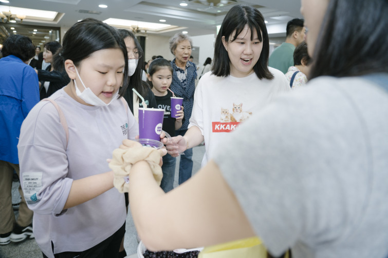 YTo1ODp7czo4OiJGaWxlTmFtZSI7czo0MDoiMDY5MWQ2OWItNzhmNy00ZTI0LTg3NzQtMjQ0MjlhNWEwZmUyLmpwZyI7czoxMjoiRmlsZURhdGVUaW1lIjtpOjE3NDkzNjkxNDM7czo4OiJGaWxlU2l6ZSI7aTo5OTgyMzU7czo4OiJGaWxlVHlwZSI7aToyO3M6ODoiTWltZVR5cGUiO3M6MTA6ImltYWdlL2pwZWciO3M6MTM6IlNlY3Rpb25zRm91bmQiO3M6MzA6IkFOWV9UQUcsIElGRDAsIFRIVU1CTkFJTCwgRVhJRiI7czo4OiJDT01QVVRFRCI7YTo5OntzOjQ6Imh0bWwiO3M6MjY6IndpZHRoPSIxNzUyIiBoZWlnaHQ9IjExNjgiIjtzOjY6IkhlaWdodCI7aToxMTY4O3M6NToiV2lkdGgiO2k6MTc1MjtzOjc6IklzQ29sb3IiO2k6MTtzOjE3OiJCeXRlT3JkZXJNb3Rvcm9sYSI7aTowO3M6MTU6IkFwZXJ0dXJlRk51bWJlciI7czo1OiJmLzQuMCI7czo5OiJDb3B5cmlnaHQiO3M6NDoiWUFCQyI7czoxODoiVGh1bWJuYWlsLkZpbGVUeXBlIjtpOjI7czoxODoiVGh1bWJuYWlsLk1pbWVUeXBlIjtzOjEwOiJpbWFnZS9qcGVnIjt9czo0OiJNYWtlIjtzOjQ6IlNPTlkiO3M6NToiTW9kZWwiO3M6ODoiSUxDRS03TTQiO3M6MTE6IlhSZXNvbHV0aW9uIjtzOjU6IjI0MC8xIjtzOjExOiJZUmVzb2x1dGlvbiI7czo1OiIyNDAvMSI7czoxNDoiUmVzb2x1dGlvblVuaXQiO2k6MjtzOjg6IlNvZnR3YXJlIjtzOjUyOiJBZG9iZSBQaG90b3Nob3AgTGlnaHRyb29tIENsYXNzaWMgMTQuMy4xIChNYWNpbnRvc2gpIjtzOjg6IkRhdGVUaW1lIjtzOjE5OiIyMDI1OjA2OjA4IDEzOjU5OjQwIjtzOjY6IkFydGlzdCI7czo3OiJZQUJDX1NHIjtzOjk6IkNvcHlyaWdodCI7czo0OiJZQUJDIjtzOjE2OiJFeGlmX0lGRF9Qb2ludGVyIjtpOjI1NDtzOjk6IlRIVU1CTkFJTCI7YTo2OntzOjExOiJDb21wcmVzc2lvbiI7aTo2O3M6MTE6IlhSZXNvbHV0aW9uIjtzOjQ6IjcyLzEiO3M6MTE6IllSZXNvbHV0aW9uIjtzOjQ6IjcyLzEiO3M6MTQ6IlJlc29sdXRpb25Vbml0IjtpOjI7czoyMToiSlBFR0ludGVyY2hhbmdlRm9ybWF0IjtpOjEwNDA7czoyNzoiSlBFR0ludGVyY2hhbmdlRm9ybWF0TGVuZ3RoIjtpOjEzNTY2O31zOjEyOiJFeHBvc3VyZVRpbWUiO3M6NDoiMS82MCI7czo3OiJGTnVtYmVyIjtzOjM6IjQvMSI7czoxNToiRXhwb3N1cmVQcm9ncmFtIjtpOjE7czoxNToiSVNPU3BlZWRSYXRpbmdzIjtpOjI1MDtzOjE5OiJVbmRlZmluZWRUYWc6MHg4ODMwIjtpOjI7czoxOToiVW5kZWZpbmVkVGFnOjB4ODgzMiI7aToyNTA7czoxMToiRXhpZlZlcnNpb24iO3M6NDoiMDIzMiI7czoxNjoiRGF0ZVRpbWVPcmlnaW5hbCI7czoxOToiMjAyNTowNjowOCAxMDozNDoyMyI7czoxNzoiRGF0ZVRpbWVEaWdpdGl6ZWQiO3M6MTk6IjIwMjU6MDY6MDggMTA6MzQ6MjMiO3M6MTk6IlVuZGVmaW5lZFRhZzoweDkwMTAiO3M6NjoiKzA5OjAwIjtzOjE5OiJVbmRlZmluZWRUYWc6MHg5MDExIjtzOjY6IiswOTowMCI7czoxOToiVW5kZWZpbmVkVGFnOjB4OTAxMiI7czo2OiIrMDk6MDAiO3M6MTc6IlNodXR0ZXJTcGVlZFZhbHVlIjtzOjE1OiI1OTA2ODkxLzEwMDAwMDAiO3M6MTM6IkFwZXJ0dXJlVmFsdWUiO3M6MzoiNC8xIjtzOjE1OiJCcmlnaHRuZXNzVmFsdWUiO3M6OToiODMxNC8yNTYwIjtzOjE3OiJFeHBvc3VyZUJpYXNWYWx1ZSI7czo0OiIwLzEwIjtzOjE2OiJNYXhBcGVydHVyZVZhbHVlIjtzOjg6IjEwMjQvMjU2IjtzOjEyOiJNZXRlcmluZ01vZGUiO2k6NTtzOjExOiJMaWdodFNvdXJjZSI7aTowO3M6NToiRmxhc2giO2k6MTM7czoxMToiRm9jYWxMZW5ndGgiO3M6NjoiMjQwLzEwIjtzOjE4OiJTdWJTZWNUaW1lT3JpZ2luYWwiO3M6MzoiNTE3IjtzOjE5OiJTdWJTZWNUaW1lRGlnaXRpemVkIjtzOjM6IjUxNyI7czoxMDoiQ29sb3JTcGFjZSI7aTo2NTUzNTtzOjIxOiJGb2NhbFBsYW5lWFJlc29sdXRpb24iO3M6MTQ6IjY0NDQ5MzM5LzMyNzY4IjtzOjIxOiJGb2NhbFBsYW5lWVJlc29sdXRpb24iO3M6MTQ6IjY0NDQ5MzM5LzMyNzY4IjtzOjI0OiJGb2NhbFBsYW5lUmVzb2x1dGlvblVuaXQiO2k6MztzOjEwOiJGaWxlU291cmNlIjtzOjE6IgMiO3M6OToiU2NlbmVUeXBlIjtzOjE6IgEiO3M6MTQ6IkN1c3RvbVJlbmRlcmVkIjtpOjA7czoxMjoiRXhwb3N1cmVNb2RlIjtpOjE7czoxMjoiV2hpdGVCYWxhbmNlIjtpOjE7czoxNjoiRGlnaXRhbFpvb21SYXRpbyI7czo1OiIxNi8xNiI7czoyMToiRm9jYWxMZW5ndGhJbjM1bW1GaWxtIjtpOjI0O3M6MTY6IlNjZW5lQ2FwdHVyZVR5cGUiO2k6MDtzOjg6IkNvbnRyYXN0IjtpOjA7czoxMDoiU2F0dXJhdGlvbiI7aTowO3M6OToiU2hhcnBuZXNzIjtpOjA7czoxOToiVW5kZWZpbmVkVGFnOjB4QTQzMiI7YTo0OntpOjA7czo2OiIyNDAvMTAiO2k6MTtzOjc6IjEwNTAvMTAiO2k6MjtzOjU6IjQwLzEwIjtpOjM7czo1OiI0MC8xMCI7fXM6MTk6IlVuZGVmaW5lZFRhZzoweEE0MzQiO3M6MjA6IkZFIDI0LTEwNW1tIEY0IEcgT1NTIjt9