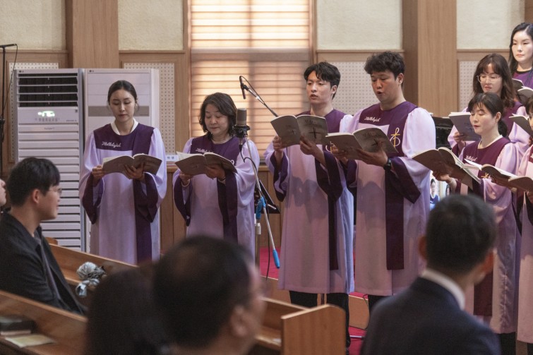 YTo1ODp7czo4OiJGaWxlTmFtZSI7czo0MDoiMDc4ODgyNDctMGNkNC00OTFjLThiMGUtYTYwN2VlNmZmZjM4LmpwZyI7czoxMjoiRmlsZURhdGVUaW1lIjtpOjE3NDUxMjk3NDA7czo4OiJGaWxlU2l6ZSI7aToxNDYzNzM1O3M6ODoiRmlsZVR5cGUiO2k6MjtzOjg6Ik1pbWVUeXBlIjtzOjEwOiJpbWFnZS9qcGVnIjtzOjEzOiJTZWN0aW9uc0ZvdW5kIjtzOjMwOiJBTllfVEFHLCBJRkQwLCBUSFVNQk5BSUwsIEVYSUYiO3M6ODoiQ09NUFVURUQiO2E6OTp7czo0OiJodG1sIjtzOjI2OiJ3aWR0aD0iMTc1MiIgaGVpZ2h0PSIxMTY4IiI7czo2OiJIZWlnaHQiO2k6MTE2ODtzOjU6IldpZHRoIjtpOjE3NTI7czo3OiJJc0NvbG9yIjtpOjE7czoxNzoiQnl0ZU9yZGVyTW90b3JvbGEiO2k6MDtzOjE1OiJBcGVydHVyZUZOdW1iZXIiO3M6NToiZi80LjAiO3M6OToiQ29weXJpZ2h0IjtzOjQ6IllBQkMiO3M6MTg6IlRodW1ibmFpbC5GaWxlVHlwZSI7aToyO3M6MTg6IlRodW1ibmFpbC5NaW1lVHlwZSI7czoxMDoiaW1hZ2UvanBlZyI7fXM6NDoiTWFrZSI7czo0OiJTT05ZIjtzOjU6Ik1vZGVsIjtzOjg6IklMQ0UtN000IjtzOjExOiJYUmVzb2x1dGlvbiI7czo1OiIyNDAvMSI7czoxMToiWVJlc29sdXRpb24iO3M6NToiMjQwLzEiO3M6MTQ6IlJlc29sdXRpb25Vbml0IjtpOjI7czo4OiJTb2Z0d2FyZSI7czo1MDoiQWRvYmUgUGhvdG9zaG9wIExpZ2h0cm9vbSBDbGFzc2ljIDE0LjIgKE1hY2ludG9zaCkiO3M6ODoiRGF0ZVRpbWUiO3M6MTk6IjIwMjU6MDQ6MjAgMTU6MDE6MTUiO3M6NjoiQXJ0aXN0IjtzOjc6IllBQkNfU0ciO3M6OToiQ29weXJpZ2h0IjtzOjQ6IllBQkMiO3M6MTY6IkV4aWZfSUZEX1BvaW50ZXIiO2k6MjUyO3M6OToiVEhVTUJOQUlMIjthOjY6e3M6MTE6IkNvbXByZXNzaW9uIjtpOjY7czoxMToiWFJlc29sdXRpb24iO3M6NDoiNzIvMSI7czoxMToiWVJlc29sdXRpb24iO3M6NDoiNzIvMSI7czoxNDoiUmVzb2x1dGlvblVuaXQiO2k6MjtzOjIxOiJKUEVHSW50ZXJjaGFuZ2VGb3JtYXQiO2k6MTAzODtzOjI3OiJKUEVHSW50ZXJjaGFuZ2VGb3JtYXRMZW5ndGgiO2k6MTU4NTg7fXM6MTI6IkV4cG9zdXJlVGltZSI7czo0OiIxLzYwIjtzOjc6IkZOdW1iZXIiO3M6MzoiNC8xIjtzOjE1OiJFeHBvc3VyZVByb2dyYW0iO2k6MTtzOjE1OiJJU09TcGVlZFJhdGluZ3MiO2k6NTAwMDtzOjE5OiJVbmRlZmluZWRUYWc6MHg4ODMwIjtpOjI7czoxOToiVW5kZWZpbmVkVGFnOjB4ODgzMiI7aTo1MDAwO3M6MTE6IkV4aWZWZXJzaW9uIjtzOjQ6IjAyMzIiO3M6MTY6IkRhdGVUaW1lT3JpZ2luYWwiO3M6MTk6IjIwMjU6MDQ6MjAgMTI6MTc6MzAiO3M6MTc6IkRhdGVUaW1lRGlnaXRpemVkIjtzOjE5OiIyMDI1OjA0OjIwIDEyOjE3OjMwIjtzOjE5OiJVbmRlZmluZWRUYWc6MHg5MDEwIjtzOjY6IiswOTowMCI7czoxOToiVW5kZWZpbmVkVGFnOjB4OTAxMSI7czo2OiIrMDk6MDAiO3M6MTk6IlVuZGVmaW5lZFRhZzoweDkwMTIiO3M6NjoiKzA5OjAwIjtzOjE3OiJTaHV0dGVyU3BlZWRWYWx1ZSI7czoxNToiNTkwNjg5MS8xMDAwMDAwIjtzOjEzOiJBcGVydHVyZVZhbHVlIjtzOjM6IjQvMSI7czoxNToiQnJpZ2h0bmVzc1ZhbHVlIjtzOjEwOiItNDYxNi8yNTYwIjtzOjE3OiJFeHBvc3VyZUJpYXNWYWx1ZSI7czo0OiIwLzEwIjtzOjE2OiJNYXhBcGVydHVyZVZhbHVlIjtzOjg6IjEwMjQvMjU2IjtzOjEyOiJNZXRlcmluZ01vZGUiO2k6NTtzOjExOiJMaWdodFNvdXJjZSI7aTowO3M6NToiRmxhc2giO2k6MTY7czoxMToiRm9jYWxMZW5ndGgiO3M6NjoiOTgwLzEwIjtzOjE4OiJTdWJTZWNUaW1lT3JpZ2luYWwiO3M6MzoiNjY5IjtzOjE5OiJTdWJTZWNUaW1lRGlnaXRpemVkIjtzOjM6IjY2OSI7czoxMDoiQ29sb3JTcGFjZSI7aTo2NTUzNTtzOjIxOiJGb2NhbFBsYW5lWFJlc29sdXRpb24iO3M6MTQ6IjY0NDQ5MzM5LzMyNzY4IjtzOjIxOiJGb2NhbFBsYW5lWVJlc29sdXRpb24iO3M6MTQ6IjY0NDQ5MzM5LzMyNzY4IjtzOjI0OiJGb2NhbFBsYW5lUmVzb2x1dGlvblVuaXQiO2k6MztzOjEwOiJGaWxlU291cmNlIjtzOjE6IgMiO3M6OToiU2NlbmVUeXBlIjtzOjE6IgEiO3M6MTQ6IkN1c3RvbVJlbmRlcmVkIjtpOjA7czoxMjoiRXhwb3N1cmVNb2RlIjtpOjE7czoxMjoiV2hpdGVCYWxhbmNlIjtpOjA7czoxNjoiRGlnaXRhbFpvb21SYXRpbyI7czo1OiIxNi8xNiI7czoyMToiRm9jYWxMZW5ndGhJbjM1bW1GaWxtIjtpOjk4O3M6MTY6IlNjZW5lQ2FwdHVyZVR5cGUiO2k6MDtzOjg6IkNvbnRyYXN0IjtpOjA7czoxMDoiU2F0dXJhdGlvbiI7aTowO3M6OToiU2hhcnBuZXNzIjtpOjA7czoxOToiVW5kZWZpbmVkVGFnOjB4QTQzMiI7YTo0OntpOjA7czo2OiI3MDAvMTAiO2k6MTtzOjc6IjIwMDAvMTAiO2k6MjtzOjU6IjQwLzEwIjtpOjM7czo1OiI0MC8xMCI7fXM6MTk6IlVuZGVmaW5lZFRhZzoweEE0MzQiO3M6MjA6IkZFIDcwLTIwMG1tIEY0IEcgT1NTIjt9