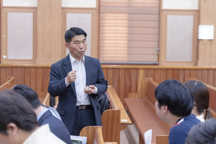 YTo1ODp7czo4OiJGaWxlTmFtZSI7czo0MDoiMDlkMDI0MmItNzY3Ni00M2Q4LWE2NTYtZTA2MmMyYzRlNGE2LmpwZyI7czoxMjoiRmlsZURhdGVUaW1lIjtpOjE3NDY1ODM0NDg7czo4OiJGaWxlU2l6ZSI7aToxMDg2OTQ5O3M6ODoiRmlsZVR5cGUiO2k6MjtzOjg6Ik1pbWVUeXBlIjtzOjEwOiJpbWFnZS9qcGVnIjtzOjEzOiJTZWN0aW9uc0ZvdW5kIjtzOjMwOiJBTllfVEFHLCBJRkQwLCBUSFVNQk5BSUwsIEVYSUYiO3M6ODoiQ09NUFVURUQiO2E6OTp7czo0OiJodG1sIjtzOjI2OiJ3aWR0aD0iMTcxOSIgaGVpZ2h0PSIxMTQ2IiI7czo2OiJIZWlnaHQiO2k6MTE0NjtzOjU6IldpZHRoIjtpOjE3MTk7czo3OiJJc0NvbG9yIjtpOjE7czoxNzoiQnl0ZU9yZGVyTW90b3JvbGEiO2k6MDtzOjE1OiJBcGVydHVyZUZOdW1iZXIiO3M6NToiZi80LjAiO3M6OToiQ29weXJpZ2h0IjtzOjQ6IllBQkMiO3M6MTg6IlRodW1ibmFpbC5GaWxlVHlwZSI7aToyO3M6MTg6IlRodW1ibmFpbC5NaW1lVHlwZSI7czoxMDoiaW1hZ2UvanBlZyI7fXM6NDoiTWFrZSI7czo0OiJTT05ZIjtzOjU6Ik1vZGVsIjtzOjg6IklMQ0UtN000IjtzOjExOiJYUmVzb2x1dGlvbiI7czo1OiIyNDAvMSI7czoxMToiWVJlc29sdXRpb24iO3M6NToiMjQwLzEiO3M6MTQ6IlJlc29sdXRpb25Vbml0IjtpOjI7czo4OiJTb2Z0d2FyZSI7czo1MDoiQWRvYmUgUGhvdG9zaG9wIExpZ2h0cm9vbSBDbGFzc2ljIDE0LjMgKE1hY2ludG9zaCkiO3M6ODoiRGF0ZVRpbWUiO3M6MTk6IjIwMjU6MDU6MDcgMTE6MDE6MzYiO3M6NjoiQXJ0aXN0IjtzOjc6IllBQkNfU0ciO3M6OToiQ29weXJpZ2h0IjtzOjQ6IllBQkMiO3M6MTY6IkV4aWZfSUZEX1BvaW50ZXIiO2k6MjUyO3M6OToiVEhVTUJOQUlMIjthOjY6e3M6MTE6IkNvbXByZXNzaW9uIjtpOjY7czoxMToiWFJlc29sdXRpb24iO3M6NDoiNzIvMSI7czoxMToiWVJlc29sdXRpb24iO3M6NDoiNzIvMSI7czoxNDoiUmVzb2x1dGlvblVuaXQiO2k6MjtzOjIxOiJKUEVHSW50ZXJjaGFuZ2VGb3JtYXQiO2k6MTAzODtzOjI3OiJKUEVHSW50ZXJjaGFuZ2VGb3JtYXRMZW5ndGgiO2k6MTMzNTY7fXM6MTI6IkV4cG9zdXJlVGltZSI7czo0OiIxLzgwIjtzOjc6IkZOdW1iZXIiO3M6MzoiNC8xIjtzOjE1OiJFeHBvc3VyZVByb2dyYW0iO2k6MTtzOjE1OiJJU09TcGVlZFJhdGluZ3MiO2k6MTYwMDtzOjE5OiJVbmRlZmluZWRUYWc6MHg4ODMwIjtpOjI7czoxOToiVW5kZWZpbmVkVGFnOjB4ODgzMiI7aToxNjAwO3M6MTE6IkV4aWZWZXJzaW9uIjtzOjQ6IjAyMzIiO3M6MTY6IkRhdGVUaW1lT3JpZ2luYWwiO3M6MTk6IjIwMjU6MDU6MDQgMTQ6NDQ6NDQiO3M6MTc6IkRhdGVUaW1lRGlnaXRpemVkIjtzOjE5OiIyMDI1OjA1OjA0IDE0OjQ0OjQ0IjtzOjE5OiJVbmRlZmluZWRUYWc6MHg5MDEwIjtzOjY6IiswOTowMCI7czoxOToiVW5kZWZpbmVkVGFnOjB4OTAxMSI7czo2OiIrMDk6MDAiO3M6MTk6IlVuZGVmaW5lZFRhZzoweDkwMTIiO3M6NjoiKzA5OjAwIjtzOjE3OiJTaHV0dGVyU3BlZWRWYWx1ZSI7czoxNToiNjMyMTkyOC8xMDAwMDAwIjtzOjEzOiJBcGVydHVyZVZhbHVlIjtzOjM6IjQvMSI7czoxNToiQnJpZ2h0bmVzc1ZhbHVlIjtzOjk6IjM3MTQvMjU2MCI7czoxNzoiRXhwb3N1cmVCaWFzVmFsdWUiO3M6NDoiMC8xMCI7czoxNjoiTWF4QXBlcnR1cmVWYWx1ZSI7czo4OiIxMDI0LzI1NiI7czoxMjoiTWV0ZXJpbmdNb2RlIjtpOjU7czoxMToiTGlnaHRTb3VyY2UiO2k6MDtzOjU6IkZsYXNoIjtpOjE2O3M6MTE6IkZvY2FsTGVuZ3RoIjtzOjY6Ijc0MC8xMCI7czoxODoiU3ViU2VjVGltZU9yaWdpbmFsIjtzOjM6IjM2MCI7czoxOToiU3ViU2VjVGltZURpZ2l0aXplZCI7czozOiIzNjAiO3M6MTA6IkNvbG9yU3BhY2UiO2k6NjU1MzU7czoyMToiRm9jYWxQbGFuZVhSZXNvbHV0aW9uIjtzOjE0OiI2NDQ0OTMzOS8zMjc2OCI7czoyMToiRm9jYWxQbGFuZVlSZXNvbHV0aW9uIjtzOjE0OiI2NDQ0OTMzOS8zMjc2OCI7czoyNDoiRm9jYWxQbGFuZVJlc29sdXRpb25Vbml0IjtpOjM7czoxMDoiRmlsZVNvdXJjZSI7czoxOiIDIjtzOjk6IlNjZW5lVHlwZSI7czoxOiIBIjtzOjE0OiJDdXN0b21SZW5kZXJlZCI7aTowO3M6MTI6IkV4cG9zdXJlTW9kZSI7aToxO3M6MTI6IldoaXRlQmFsYW5jZSI7aTowO3M6MTY6IkRpZ2l0YWxab29tUmF0aW8iO3M6NToiMTYvMTYiO3M6MjE6IkZvY2FsTGVuZ3RoSW4zNW1tRmlsbSI7aTo3NDtzOjE2OiJTY2VuZUNhcHR1cmVUeXBlIjtpOjA7czo4OiJDb250cmFzdCI7aTowO3M6MTA6IlNhdHVyYXRpb24iO2k6MDtzOjk6IlNoYXJwbmVzcyI7aTowO3M6MTk6IlVuZGVmaW5lZFRhZzoweEE0MzIiO2E6NDp7aTowO3M6NjoiNzAwLzEwIjtpOjE7czo3OiIyMDAwLzEwIjtpOjI7czo1OiI0MC8xMCI7aTozO3M6NToiNDAvMTAiO31zOjE5OiJVbmRlZmluZWRUYWc6MHhBNDM0IjtzOjIwOiJGRSA3MC0yMDBtbSBGNCBHIE9TUyI7fQ==