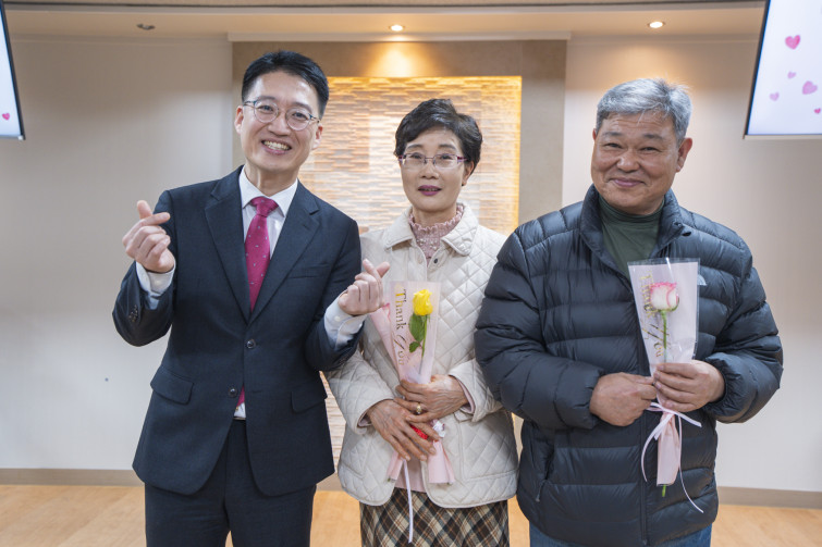 YTo1ODp7czo4OiJGaWxlTmFtZSI7czo0MDoiMGM0ZmZkZWUtODZlOC00Y2Y2LWE2NGYtMGNhMjY1ZGIxM2E5LmpwZyI7czoxMjoiRmlsZURhdGVUaW1lIjtpOjE3NzE5MDU4MzE7czo4OiJGaWxlU2l6ZSI7aToxODE0NDI4O3M6ODoiRmlsZVR5cGUiO2k6MjtzOjg6Ik1pbWVUeXBlIjtzOjEwOiJpbWFnZS9qcGVnIjtzOjEzOiJTZWN0aW9uc0ZvdW5kIjtzOjMwOiJBTllfVEFHLCBJRkQwLCBUSFVNQk5BSUwsIEVYSUYiO3M6ODoiQ09NUFVURUQiO2E6OTp7czo0OiJodG1sIjtzOjI2OiJ3aWR0aD0iMTc1MiIgaGVpZ2h0PSIxMTY4IiI7czo2OiJIZWlnaHQiO2k6MTE2ODtzOjU6IldpZHRoIjtpOjE3NTI7czo3OiJJc0NvbG9yIjtpOjE7czoxNzoiQnl0ZU9yZGVyTW90b3JvbGEiO2k6MDtzOjE1OiJBcGVydHVyZUZOdW1iZXIiO3M6NToiZi8zLjIiO3M6OToiQ29weXJpZ2h0IjtzOjQ6IllBQkMiO3M6MTg6IlRodW1ibmFpbC5GaWxlVHlwZSI7aToyO3M6MTg6IlRodW1ibmFpbC5NaW1lVHlwZSI7czoxMDoiaW1hZ2UvanBlZyI7fXM6NDoiTWFrZSI7czo0OiJTT05ZIjtzOjU6Ik1vZGVsIjtzOjg6IklMQ0UtN000IjtzOjExOiJYUmVzb2x1dGlvbiI7czo1OiIyNDAvMSI7czoxMToiWVJlc29sdXRpb24iO3M6NToiMjQwLzEiO3M6MTQ6IlJlc29sdXRpb25Vbml0IjtpOjI7czo4OiJTb2Z0d2FyZSI7czo1MjoiQWRvYmUgUGhvdG9zaG9wIExpZ2h0cm9vbSBDbGFzc2ljIDE1LjEuMSAoTWFjaW50b3NoKSI7czo4OiJEYXRlVGltZSI7czoxOToiMjAyNjowMjoyNCAxMjo1OTo1NyI7czo2OiJBcnRpc3QiO3M6NzoiWUFCQ19TRyI7czo5OiJDb3B5cmlnaHQiO3M6NDoiWUFCQyI7czoxNjoiRXhpZl9JRkRfUG9pbnRlciI7aToyNTQ7czo5OiJUSFVNQk5BSUwiO2E6Njp7czoxMToiQ29tcHJlc3Npb24iO2k6NjtzOjExOiJYUmVzb2x1dGlvbiI7czo0OiI3Mi8xIjtzOjExOiJZUmVzb2x1dGlvbiI7czo0OiI3Mi8xIjtzOjE0OiJSZXNvbHV0aW9uVW5pdCI7aToyO3M6MjE6IkpQRUdJbnRlcmNoYW5nZUZvcm1hdCI7aToxMDQwO3M6Mjc6IkpQRUdJbnRlcmNoYW5nZUZvcm1hdExlbmd0aCI7aToxNDE3Njt9czoxMjoiRXhwb3N1cmVUaW1lIjtzOjQ6IjEvNjAiO3M6NzoiRk51bWJlciI7czo1OiIzMi8xMCI7czoxNToiRXhwb3N1cmVQcm9ncmFtIjtpOjE7czoxNToiSVNPU3BlZWRSYXRpbmdzIjtpOjQwMDtzOjE5OiJVbmRlZmluZWRUYWc6MHg4ODMwIjtpOjI7czoxOToiVW5kZWZpbmVkVGFnOjB4ODgzMiI7aTo0MDA7czoxMToiRXhpZlZlcnNpb24iO3M6NDoiMDIzMiI7czoxNjoiRGF0ZVRpbWVPcmlnaW5hbCI7czoxOToiMjAyNjowMjoyMiAxNDoyNDowNyI7czoxNzoiRGF0ZVRpbWVEaWdpdGl6ZWQiO3M6MTk6IjIwMjY6MDI6MjIgMTQ6MjQ6MDciO3M6MTk6IlVuZGVmaW5lZFRhZzoweDkwMTAiO3M6NjoiKzA5OjAwIjtzOjE5OiJVbmRlZmluZWRUYWc6MHg5MDExIjtzOjY6IiswOTowMCI7czoxOToiVW5kZWZpbmVkVGFnOjB4OTAxMiI7czo2OiIrMDk6MDAiO3M6MTc6IlNodXR0ZXJTcGVlZFZhbHVlIjtzOjE1OiI1OTA2ODkxLzEwMDAwMDAiO3M6MTM6IkFwZXJ0dXJlVmFsdWUiO3M6MTU6IjMzNTYxNDQvMTAwMDAwMCI7czoxNToiQnJpZ2h0bmVzc1ZhbHVlIjtzOjk6IjQ5MjQvMjU2MCI7czoxNzoiRXhwb3N1cmVCaWFzVmFsdWUiO3M6NDoiMC8xMCI7czoxNjoiTWF4QXBlcnR1cmVWYWx1ZSI7czo3OiI3NjAvMjU2IjtzOjEyOiJNZXRlcmluZ01vZGUiO2k6NTtzOjExOiJMaWdodFNvdXJjZSI7aTowO3M6NToiRmxhc2giO2k6MTM7czoxMToiRm9jYWxMZW5ndGgiO3M6NjoiMzUwLzEwIjtzOjE4OiJTdWJTZWNUaW1lT3JpZ2luYWwiO3M6MzoiNjU0IjtzOjE5OiJTdWJTZWNUaW1lRGlnaXRpemVkIjtzOjM6IjY1NCI7czoxMDoiQ29sb3JTcGFjZSI7aTo2NTUzNTtzOjIxOiJGb2NhbFBsYW5lWFJlc29sdXRpb24iO3M6MTQ6IjY0NDQ5MzM5LzMyNzY4IjtzOjIxOiJGb2NhbFBsYW5lWVJlc29sdXRpb24iO3M6MTQ6IjY0NDQ5MzM5LzMyNzY4IjtzOjI0OiJGb2NhbFBsYW5lUmVzb2x1dGlvblVuaXQiO2k6MztzOjEwOiJGaWxlU291cmNlIjtzOjE6IgMiO3M6OToiU2NlbmVUeXBlIjtzOjE6IgEiO3M6MTQ6IkN1c3RvbVJlbmRlcmVkIjtpOjA7czoxMjoiRXhwb3N1cmVNb2RlIjtpOjE7czoxMjoiV2hpdGVCYWxhbmNlIjtpOjE7czoxNjoiRGlnaXRhbFpvb21SYXRpbyI7czo1OiIxNi8xNiI7czoyMToiRm9jYWxMZW5ndGhJbjM1bW1GaWxtIjtpOjM1O3M6MTY6IlNjZW5lQ2FwdHVyZVR5cGUiO2k6MDtzOjg6IkNvbnRyYXN0IjtpOjA7czoxMDoiU2F0dXJhdGlvbiI7aTowO3M6OToiU2hhcnBuZXNzIjtpOjA7czoxOToiVW5kZWZpbmVkVGFnOjB4QTQzMiI7YTo0OntpOjA7czo2OiIxNjAvMTAiO2k6MTtzOjY6IjM1MC8xMCI7aToyO3M6NToiMjgvMTAiO2k6MztzOjU6IjI4LzEwIjt9czoxOToiVW5kZWZpbmVkVGFnOjB4QTQzNCI7czoyMToiRkUgMTYtMzVtbSBGMi44IEdNIElJIjt9