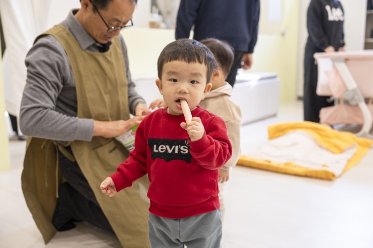 YTo1ODp7czo4OiJGaWxlTmFtZSI7czo0MDoiMGQ4ZmVlZDUtZTJjMC00MDU5LTgyZmUtY2I0YjZlOTM2MjNkLmpwZyI7czoxMjoiRmlsZURhdGVUaW1lIjtpOjE3Njc2NjY1NDA7czo4OiJGaWxlU2l6ZSI7aToxMDM3Mjc3O3M6ODoiRmlsZVR5cGUiO2k6MjtzOjg6Ik1pbWVUeXBlIjtzOjEwOiJpbWFnZS9qcGVnIjtzOjEzOiJTZWN0aW9uc0ZvdW5kIjtzOjMwOiJBTllfVEFHLCBJRkQwLCBUSFVNQk5BSUwsIEVYSUYiO3M6ODoiQ09NUFVURUQiO2E6OTp7czo0OiJodG1sIjtzOjI2OiJ3aWR0aD0iMTc1MiIgaGVpZ2h0PSIxMTY4IiI7czo2OiJIZWlnaHQiO2k6MTE2ODtzOjU6IldpZHRoIjtpOjE3NTI7czo3OiJJc0NvbG9yIjtpOjE7czoxNzoiQnl0ZU9yZGVyTW90b3JvbGEiO2k6MDtzOjE1OiJBcGVydHVyZUZOdW1iZXIiO3M6NToiZi8yLjgiO3M6OToiQ29weXJpZ2h0IjtzOjQ6IllBQkMiO3M6MTg6IlRodW1ibmFpbC5GaWxlVHlwZSI7aToyO3M6MTg6IlRodW1ibmFpbC5NaW1lVHlwZSI7czoxMDoiaW1hZ2UvanBlZyI7fXM6NDoiTWFrZSI7czo0OiJTT05ZIjtzOjU6Ik1vZGVsIjtzOjg6IklMQ0UtN000IjtzOjExOiJYUmVzb2x1dGlvbiI7czo1OiIyNDAvMSI7czoxMToiWVJlc29sdXRpb24iO3M6NToiMjQwLzEiO3M6MTQ6IlJlc29sdXRpb25Vbml0IjtpOjI7czo4OiJTb2Z0d2FyZSI7czo1MDoiQWRvYmUgUGhvdG9zaG9wIExpZ2h0cm9vbSBDbGFzc2ljIDE1LjEgKE1hY2ludG9zaCkiO3M6ODoiRGF0ZVRpbWUiO3M6MTk6IjIwMjY6MDE6MDYgMTE6MjY6NTQiO3M6NjoiQXJ0aXN0IjtzOjc6IllBQkNfU0ciO3M6OToiQ29weXJpZ2h0IjtzOjQ6IllBQkMiO3M6MTY6IkV4aWZfSUZEX1BvaW50ZXIiO2k6MjUyO3M6OToiVEhVTUJOQUlMIjthOjY6e3M6MTE6IkNvbXByZXNzaW9uIjtpOjY7czoxMToiWFJlc29sdXRpb24iO3M6NDoiNzIvMSI7czoxMToiWVJlc29sdXRpb24iO3M6NDoiNzIvMSI7czoxNDoiUmVzb2x1dGlvblVuaXQiO2k6MjtzOjIxOiJKUEVHSW50ZXJjaGFuZ2VGb3JtYXQiO2k6MTAzODtzOjI3OiJKUEVHSW50ZXJjaGFuZ2VGb3JtYXRMZW5ndGgiO2k6MTM5ODM7fXM6MTI6IkV4cG9zdXJlVGltZSI7czo1OiIxLzIwMCI7czo3OiJGTnVtYmVyIjtzOjU6IjI4LzEwIjtzOjE1OiJFeHBvc3VyZVByb2dyYW0iO2k6MTtzOjE1OiJJU09TcGVlZFJhdGluZ3MiO2k6NjQwO3M6MTk6IlVuZGVmaW5lZFRhZzoweDg4MzAiO2k6MjtzOjE5OiJVbmRlZmluZWRUYWc6MHg4ODMyIjtpOjY0MDtzOjExOiJFeGlmVmVyc2lvbiI7czo0OiIwMjMyIjtzOjE2OiJEYXRlVGltZU9yaWdpbmFsIjtzOjE5OiIyMDI2OjAxOjA0IDEyOjMzOjEyIjtzOjE3OiJEYXRlVGltZURpZ2l0aXplZCI7czoxOToiMjAyNjowMTowNCAxMjozMzoxMiI7czoxOToiVW5kZWZpbmVkVGFnOjB4OTAxMCI7czo2OiIrMDk6MDAiO3M6MTk6IlVuZGVmaW5lZFRhZzoweDkwMTEiO3M6NjoiKzA5OjAwIjtzOjE5OiJVbmRlZmluZWRUYWc6MHg5MDEyIjtzOjY6IiswOTowMCI7czoxNzoiU2h1dHRlclNwZWVkVmFsdWUiO3M6MTU6Ijc2NDM4NTYvMTAwMDAwMCI7czoxMzoiQXBlcnR1cmVWYWx1ZSI7czoxNToiMjk3MDg1NC8xMDAwMDAwIjtzOjE1OiJCcmlnaHRuZXNzVmFsdWUiO3M6OToiODI5NC8yNTYwIjtzOjE3OiJFeHBvc3VyZUJpYXNWYWx1ZSI7czo0OiIwLzEwIjtzOjE2OiJNYXhBcGVydHVyZVZhbHVlIjtzOjc6Ijc2MC8yNTYiO3M6MTI6Ik1ldGVyaW5nTW9kZSI7aTo1O3M6MTE6IkxpZ2h0U291cmNlIjtpOjA7czo1OiJGbGFzaCI7aToxNjtzOjExOiJGb2NhbExlbmd0aCI7czo2OiIzOTAvMTAiO3M6MTg6IlN1YlNlY1RpbWVPcmlnaW5hbCI7czozOiI5NDciO3M6MTk6IlN1YlNlY1RpbWVEaWdpdGl6ZWQiO3M6MzoiOTQ3IjtzOjEwOiJDb2xvclNwYWNlIjtpOjY1NTM1O3M6MjE6IkZvY2FsUGxhbmVYUmVzb2x1dGlvbiI7czoxNDoiNjQ0NDkzMzkvMzI3NjgiO3M6MjE6IkZvY2FsUGxhbmVZUmVzb2x1dGlvbiI7czoxNDoiNjQ0NDkzMzkvMzI3NjgiO3M6MjQ6IkZvY2FsUGxhbmVSZXNvbHV0aW9uVW5pdCI7aTozO3M6MTA6IkZpbGVTb3VyY2UiO3M6MToiAyI7czo5OiJTY2VuZVR5cGUiO3M6MToiASI7czoxNDoiQ3VzdG9tUmVuZGVyZWQiO2k6MDtzOjEyOiJFeHBvc3VyZU1vZGUiO2k6MTtzOjEyOiJXaGl0ZUJhbGFuY2UiO2k6MDtzOjE2OiJEaWdpdGFsWm9vbVJhdGlvIjtzOjU6IjE2LzE2IjtzOjIxOiJGb2NhbExlbmd0aEluMzVtbUZpbG0iO2k6Mzk7czoxNjoiU2NlbmVDYXB0dXJlVHlwZSI7aTowO3M6ODoiQ29udHJhc3QiO2k6MDtzOjEwOiJTYXR1cmF0aW9uIjtpOjA7czo5OiJTaGFycG5lc3MiO2k6MDtzOjE5OiJVbmRlZmluZWRUYWc6MHhBNDMyIjthOjQ6e2k6MDtzOjY6IjI0MC8xMCI7aToxO3M6NjoiNzAwLzEwIjtpOjI7czo1OiIyOC8xMCI7aTozO3M6NToiMjgvMTAiO31zOjE5OiJVbmRlZmluZWRUYWc6MHhBNDM0IjtzOjIxOiJGRSAyNC03MG1tIEYyLjggR00gSUkiO30=