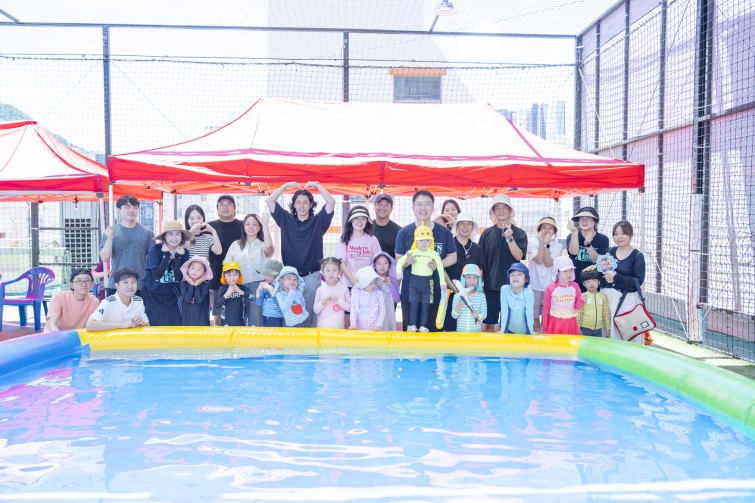 YTo1ODp7czo4OiJGaWxlTmFtZSI7czo0MDoiMTc4MzkyYzAtNzk0OS00NzhhLWE1MTYtMzA3ZjNhNzFiMzFlLmpwZyI7czoxMjoiRmlsZURhdGVUaW1lIjtpOjE3NTM3NjUxMTY7czo4OiJGaWxlU2l6ZSI7aToyMDI5NzUyO3M6ODoiRmlsZVR5cGUiO2k6MjtzOjg6Ik1pbWVUeXBlIjtzOjEwOiJpbWFnZS9qcGVnIjtzOjEzOiJTZWN0aW9uc0ZvdW5kIjtzOjMwOiJBTllfVEFHLCBJRkQwLCBUSFVNQk5BSUwsIEVYSUYiO3M6ODoiQ09NUFVURUQiO2E6OTp7czo0OiJodG1sIjtzOjI2OiJ3aWR0aD0iMTc1MiIgaGVpZ2h0PSIxMTY4IiI7czo2OiJIZWlnaHQiO2k6MTE2ODtzOjU6IldpZHRoIjtpOjE3NTI7czo3OiJJc0NvbG9yIjtpOjE7czoxNzoiQnl0ZU9yZGVyTW90b3JvbGEiO2k6MDtzOjE1OiJBcGVydHVyZUZOdW1iZXIiO3M6NToiZi80LjUiO3M6OToiQ29weXJpZ2h0IjtzOjQ6IllBQkMiO3M6MTg6IlRodW1ibmFpbC5GaWxlVHlwZSI7aToyO3M6MTg6IlRodW1ibmFpbC5NaW1lVHlwZSI7czoxMDoiaW1hZ2UvanBlZyI7fXM6NDoiTWFrZSI7czo0OiJTT05ZIjtzOjU6Ik1vZGVsIjtzOjg6IklMQ0UtN000IjtzOjExOiJYUmVzb2x1dGlvbiI7czo1OiIyNDAvMSI7czoxMToiWVJlc29sdXRpb24iO3M6NToiMjQwLzEiO3M6MTQ6IlJlc29sdXRpb25Vbml0IjtpOjI7czo4OiJTb2Z0d2FyZSI7czo1MDoiQWRvYmUgUGhvdG9zaG9wIExpZ2h0cm9vbSBDbGFzc2ljIDE0LjQgKE1hY2ludG9zaCkiO3M6ODoiRGF0ZVRpbWUiO3M6MTk6IjIwMjU6MDc6MjkgMTM6NTc6NDIiO3M6NjoiQXJ0aXN0IjtzOjc6IllBQkNfU0ciO3M6OToiQ29weXJpZ2h0IjtzOjQ6IllBQkMiO3M6MTY6IkV4aWZfSUZEX1BvaW50ZXIiO2k6MjUyO3M6OToiVEhVTUJOQUlMIjthOjY6e3M6MTE6IkNvbXByZXNzaW9uIjtpOjY7czoxMToiWFJlc29sdXRpb24iO3M6NDoiNzIvMSI7czoxMToiWVJlc29sdXRpb24iO3M6NDoiNzIvMSI7czoxNDoiUmVzb2x1dGlvblVuaXQiO2k6MjtzOjIxOiJKUEVHSW50ZXJjaGFuZ2VGb3JtYXQiO2k6MTAzODtzOjI3OiJKUEVHSW50ZXJjaGFuZ2VGb3JtYXRMZW5ndGgiO2k6MTk4NjY7fXM6MTI6IkV4cG9zdXJlVGltZSI7czo1OiIxLzI1MCI7czo3OiJGTnVtYmVyIjtzOjU6IjQ1LzEwIjtzOjE1OiJFeHBvc3VyZVByb2dyYW0iO2k6MTtzOjE1OiJJU09TcGVlZFJhdGluZ3MiO2k6NjQ7czoxOToiVW5kZWZpbmVkVGFnOjB4ODgzMCI7aToyO3M6MTk6IlVuZGVmaW5lZFRhZzoweDg4MzIiO2k6NjQ7czoxMToiRXhpZlZlcnNpb24iO3M6NDoiMDIzMiI7czoxNjoiRGF0ZVRpbWVPcmlnaW5hbCI7czoxOToiMjAyNTowNzoyNiAxMzowMDoyMCI7czoxNzoiRGF0ZVRpbWVEaWdpdGl6ZWQiO3M6MTk6IjIwMjU6MDc6MjYgMTM6MDA6MjAiO3M6MTk6IlVuZGVmaW5lZFRhZzoweDkwMTAiO3M6NjoiKzA5OjAwIjtzOjE5OiJVbmRlZmluZWRUYWc6MHg5MDExIjtzOjY6IiswOTowMCI7czoxOToiVW5kZWZpbmVkVGFnOjB4OTAxMiI7czo2OiIrMDk6MDAiO3M6MTc6IlNodXR0ZXJTcGVlZFZhbHVlIjtzOjE1OiI3OTY1Nzg0LzEwMDAwMDAiO3M6MTM6IkFwZXJ0dXJlVmFsdWUiO3M6MTM6IjQzMzk4NS8xMDAwMDAiO3M6MTU6IkJyaWdodG5lc3NWYWx1ZSI7czoxMDoiMjM1MDQvMjU2MCI7czoxNzoiRXhwb3N1cmVCaWFzVmFsdWUiO3M6NDoiMC8xMCI7czoxNjoiTWF4QXBlcnR1cmVWYWx1ZSI7czo3OiI3NjAvMjU2IjtzOjEyOiJNZXRlcmluZ01vZGUiO2k6NTtzOjExOiJMaWdodFNvdXJjZSI7aTowO3M6NToiRmxhc2giO2k6MTM7czoxMToiRm9jYWxMZW5ndGgiO3M6NjoiMzMwLzEwIjtzOjE4OiJTdWJTZWNUaW1lT3JpZ2luYWwiO3M6MzoiNzc0IjtzOjE5OiJTdWJTZWNUaW1lRGlnaXRpemVkIjtzOjM6Ijc3NCI7czoxMDoiQ29sb3JTcGFjZSI7aTo2NTUzNTtzOjIxOiJGb2NhbFBsYW5lWFJlc29sdXRpb24iO3M6MTQ6IjY0NDQ5MzM5LzMyNzY4IjtzOjIxOiJGb2NhbFBsYW5lWVJlc29sdXRpb24iO3M6MTQ6IjY0NDQ5MzM5LzMyNzY4IjtzOjI0OiJGb2NhbFBsYW5lUmVzb2x1dGlvblVuaXQiO2k6MztzOjEwOiJGaWxlU291cmNlIjtzOjE6IgMiO3M6OToiU2NlbmVUeXBlIjtzOjE6IgEiO3M6MTQ6IkN1c3RvbVJlbmRlcmVkIjtpOjA7czoxMjoiRXhwb3N1cmVNb2RlIjtpOjE7czoxMjoiV2hpdGVCYWxhbmNlIjtpOjE7czoxNjoiRGlnaXRhbFpvb21SYXRpbyI7czo1OiIxNi8xNiI7czoyMToiRm9jYWxMZW5ndGhJbjM1bW1GaWxtIjtpOjMzO3M6MTY6IlNjZW5lQ2FwdHVyZVR5cGUiO2k6MDtzOjg6IkNvbnRyYXN0IjtpOjA7czoxMDoiU2F0dXJhdGlvbiI7aTowO3M6OToiU2hhcnBuZXNzIjtpOjA7czoxOToiVW5kZWZpbmVkVGFnOjB4QTQzMiI7YTo0OntpOjA7czo2OiIyNDAvMTAiO2k6MTtzOjY6IjcwMC8xMCI7aToyO3M6NToiMjgvMTAiO2k6MztzOjU6IjI4LzEwIjt9czoxOToiVW5kZWZpbmVkVGFnOjB4QTQzNCI7czoyMToiRkUgMjQtNzBtbSBGMi44IEdNIElJIjt9