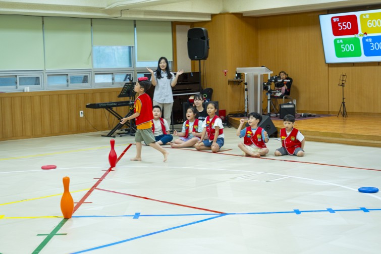 YTo1ODp7czo4OiJGaWxlTmFtZSI7czo0MDoiMTdmNDdhZDAtOTI5YS00NWYxLWIzZjUtMTJjYzgwNzlkYjkyLmpwZyI7czoxMjoiRmlsZURhdGVUaW1lIjtpOjE3NTc4MjAxNzQ7czo4OiJGaWxlU2l6ZSI7aToxMjM0MjE2O3M6ODoiRmlsZVR5cGUiO2k6MjtzOjg6Ik1pbWVUeXBlIjtzOjEwOiJpbWFnZS9qcGVnIjtzOjEzOiJTZWN0aW9uc0ZvdW5kIjtzOjMwOiJBTllfVEFHLCBJRkQwLCBUSFVNQk5BSUwsIEVYSUYiO3M6ODoiQ09NUFVURUQiO2E6OTp7czo0OiJodG1sIjtzOjI2OiJ3aWR0aD0iMTc1MiIgaGVpZ2h0PSIxMTY4IiI7czo2OiJIZWlnaHQiO2k6MTE2ODtzOjU6IldpZHRoIjtpOjE3NTI7czo3OiJJc0NvbG9yIjtpOjE7czoxNzoiQnl0ZU9yZGVyTW90b3JvbGEiO2k6MDtzOjE1OiJBcGVydHVyZUZOdW1iZXIiO3M6NToiZi80LjAiO3M6OToiQ29weXJpZ2h0IjtzOjQ6IllBQkMiO3M6MTg6IlRodW1ibmFpbC5GaWxlVHlwZSI7aToyO3M6MTg6IlRodW1ibmFpbC5NaW1lVHlwZSI7czoxMDoiaW1hZ2UvanBlZyI7fXM6NDoiTWFrZSI7czo0OiJTT05ZIjtzOjU6Ik1vZGVsIjtzOjg6IklMQ0UtN000IjtzOjExOiJYUmVzb2x1dGlvbiI7czo1OiIyNDAvMSI7czoxMToiWVJlc29sdXRpb24iO3M6NToiMjQwLzEiO3M6MTQ6IlJlc29sdXRpb25Vbml0IjtpOjI7czo4OiJTb2Z0d2FyZSI7czo1MjoiQWRvYmUgUGhvdG9zaG9wIExpZ2h0cm9vbSBDbGFzc2ljIDE0LjUuMSAoTWFjaW50b3NoKSI7czo4OiJEYXRlVGltZSI7czoxOToiMjAyNTowOToxNCAxMjoyMDoyNiI7czo2OiJBcnRpc3QiO3M6NzoiWUFCQ19TRyI7czo5OiJDb3B5cmlnaHQiO3M6NDoiWUFCQyI7czoxNjoiRXhpZl9JRkRfUG9pbnRlciI7aToyNTQ7czo5OiJUSFVNQk5BSUwiO2E6Njp7czoxMToiQ29tcHJlc3Npb24iO2k6NjtzOjExOiJYUmVzb2x1dGlvbiI7czo0OiI3Mi8xIjtzOjExOiJZUmVzb2x1dGlvbiI7czo0OiI3Mi8xIjtzOjE0OiJSZXNvbHV0aW9uVW5pdCI7aToyO3M6MjE6IkpQRUdJbnRlcmNoYW5nZUZvcm1hdCI7aToxMDQwO3M6Mjc6IkpQRUdJbnRlcmNoYW5nZUZvcm1hdExlbmd0aCI7aToxNjIzODt9czoxMjoiRXhwb3N1cmVUaW1lIjtzOjU6IjEvMTI1IjtzOjc6IkZOdW1iZXIiO3M6MzoiNC8xIjtzOjE1OiJFeHBvc3VyZVByb2dyYW0iO2k6MTtzOjE1OiJJU09TcGVlZFJhdGluZ3MiO2k6NDAwO3M6MTk6IlVuZGVmaW5lZFRhZzoweDg4MzAiO2k6MjtzOjE5OiJVbmRlZmluZWRUYWc6MHg4ODMyIjtpOjQwMDtzOjExOiJFeGlmVmVyc2lvbiI7czo0OiIwMjMyIjtzOjE2OiJEYXRlVGltZU9yaWdpbmFsIjtzOjE5OiIyMDI1OjA5OjEzIDEwOjIwOjIzIjtzOjE3OiJEYXRlVGltZURpZ2l0aXplZCI7czoxOToiMjAyNTowOToxMyAxMDoyMDoyMyI7czoxOToiVW5kZWZpbmVkVGFnOjB4OTAxMCI7czo2OiIrMDk6MDAiO3M6MTk6IlVuZGVmaW5lZFRhZzoweDkwMTEiO3M6NjoiKzA5OjAwIjtzOjE5OiJVbmRlZmluZWRUYWc6MHg5MDEyIjtzOjY6IiswOTowMCI7czoxNzoiU2h1dHRlclNwZWVkVmFsdWUiO3M6MTU6IjY5NjU3ODQvMTAwMDAwMCI7czoxMzoiQXBlcnR1cmVWYWx1ZSI7czozOiI0LzEiO3M6MTU6IkJyaWdodG5lc3NWYWx1ZSI7czo5OiI5MDQ0LzI1NjAiO3M6MTc6IkV4cG9zdXJlQmlhc1ZhbHVlIjtzOjQ6IjAvMTAiO3M6MTY6Ik1heEFwZXJ0dXJlVmFsdWUiO3M6NzoiNzYwLzI1NiI7czoxMjoiTWV0ZXJpbmdNb2RlIjtpOjU7czoxMToiTGlnaHRTb3VyY2UiO2k6MDtzOjU6IkZsYXNoIjtpOjEzO3M6MTE6IkZvY2FsTGVuZ3RoIjtzOjY6IjU2MC8xMCI7czoxODoiU3ViU2VjVGltZU9yaWdpbmFsIjtzOjM6IjcwMSI7czoxOToiU3ViU2VjVGltZURpZ2l0aXplZCI7czozOiI3MDEiO3M6MTA6IkNvbG9yU3BhY2UiO2k6NjU1MzU7czoyMToiRm9jYWxQbGFuZVhSZXNvbHV0aW9uIjtzOjE0OiI2NDQ0OTMzOS8zMjc2OCI7czoyMToiRm9jYWxQbGFuZVlSZXNvbHV0aW9uIjtzOjE0OiI2NDQ0OTMzOS8zMjc2OCI7czoyNDoiRm9jYWxQbGFuZVJlc29sdXRpb25Vbml0IjtpOjM7czoxMDoiRmlsZVNvdXJjZSI7czoxOiIDIjtzOjk6IlNjZW5lVHlwZSI7czoxOiIBIjtzOjE0OiJDdXN0b21SZW5kZXJlZCI7aTowO3M6MTI6IkV4cG9zdXJlTW9kZSI7aToxO3M6MTI6IldoaXRlQmFsYW5jZSI7aToxO3M6MTY6IkRpZ2l0YWxab29tUmF0aW8iO3M6NToiMTYvMTYiO3M6MjE6IkZvY2FsTGVuZ3RoSW4zNW1tRmlsbSI7aTo1NjtzOjE2OiJTY2VuZUNhcHR1cmVUeXBlIjtpOjA7czo4OiJDb250cmFzdCI7aTowO3M6MTA6IlNhdHVyYXRpb24iO2k6MDtzOjk6IlNoYXJwbmVzcyI7aTowO3M6MTk6IlVuZGVmaW5lZFRhZzoweEE0MzIiO2E6NDp7aTowO3M6NjoiMjQwLzEwIjtpOjE7czo2OiI3MDAvMTAiO2k6MjtzOjU6IjI4LzEwIjtpOjM7czo1OiIyOC8xMCI7fXM6MTk6IlVuZGVmaW5lZFRhZzoweEE0MzQiO3M6MjE6IkZFIDI0LTcwbW0gRjIuOCBHTSBJSSI7fQ==