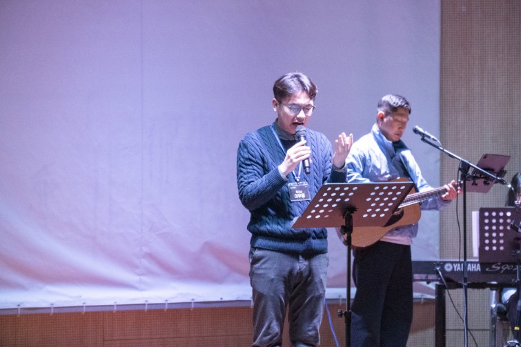 YTo1NDp7czo4OiJGaWxlTmFtZSI7czo0MDoiMWFjNTFhZTMtMTI0NC00YjFmLTg2ZGEtNTM4YWZlYzMyNjc1LmpwZyI7czoxMjoiRmlsZURhdGVUaW1lIjtpOjE3MzkzMzkyMTU7czo4OiJGaWxlU2l6ZSI7aToxMTY1NTExO3M6ODoiRmlsZVR5cGUiO2k6MjtzOjg6Ik1pbWVUeXBlIjtzOjEwOiJpbWFnZS9qcGVnIjtzOjEzOiJTZWN0aW9uc0ZvdW5kIjtzOjMwOiJBTllfVEFHLCBJRkQwLCBUSFVNQk5BSUwsIEVYSUYiO3M6ODoiQ09NUFVURUQiO2E6ODp7czo0OiJodG1sIjtzOjI2OiJ3aWR0aD0iMTUwMCIgaGVpZ2h0PSIxMDAwIiI7czo2OiJIZWlnaHQiO2k6MTAwMDtzOjU6IldpZHRoIjtpOjE1MDA7czo3OiJJc0NvbG9yIjtpOjE7czoxNzoiQnl0ZU9yZGVyTW90b3JvbGEiO2k6MDtzOjE1OiJBcGVydHVyZUZOdW1iZXIiO3M6NToiZi80LjAiO3M6MTg6IlRodW1ibmFpbC5GaWxlVHlwZSI7aToyO3M6MTg6IlRodW1ibmFpbC5NaW1lVHlwZSI7czoxMDoiaW1hZ2UvanBlZyI7fXM6NDoiTWFrZSI7czo0OiJTT05ZIjtzOjU6Ik1vZGVsIjtzOjk6IklMQ0UtNjQwMCI7czoxMToiWFJlc29sdXRpb24iO3M6NToiMjQwLzEiO3M6MTE6IllSZXNvbHV0aW9uIjtzOjU6IjI0MC8xIjtzOjE0OiJSZXNvbHV0aW9uVW5pdCI7aToyO3M6ODoiU29mdHdhcmUiO3M6NTI6IkFkb2JlIFBob3Rvc2hvcCBMaWdodHJvb20gQ2xhc3NpYyAxNC4xLjEgKE1hY2ludG9zaCkiO3M6ODoiRGF0ZVRpbWUiO3M6MTk6IjIwMjU6MDI6MTIgMTM6Mjg6MTciO3M6MTY6IkV4aWZfSUZEX1BvaW50ZXIiO2k6MjE2O3M6OToiVEhVTUJOQUlMIjthOjY6e3M6MTE6IkNvbXByZXNzaW9uIjtpOjY7czoxMToiWFJlc29sdXRpb24iO3M6NDoiNzIvMSI7czoxMToiWVJlc29sdXRpb24iO3M6NDoiNzIvMSI7czoxNDoiUmVzb2x1dGlvblVuaXQiO2k6MjtzOjIxOiJKUEVHSW50ZXJjaGFuZ2VGb3JtYXQiO2k6OTgwO3M6Mjc6IkpQRUdJbnRlcmNoYW5nZUZvcm1hdExlbmd0aCI7aToxMjI4OTt9czoxMjoiRXhwb3N1cmVUaW1lIjtzOjU6IjEvMjAwIjtzOjc6IkZOdW1iZXIiO3M6MzoiNC8xIjtzOjE1OiJFeHBvc3VyZVByb2dyYW0iO2k6MjtzOjE1OiJJU09TcGVlZFJhdGluZ3MiO2k6NjQwMDtzOjE5OiJVbmRlZmluZWRUYWc6MHg4ODMwIjtpOjI7czoxOToiVW5kZWZpbmVkVGFnOjB4ODgzMiI7aTo2NDAwO3M6MTE6IkV4aWZWZXJzaW9uIjtzOjQ6IjAyMzEiO3M6MTY6IkRhdGVUaW1lT3JpZ2luYWwiO3M6MTk6IjIwMjU6MDI6MDggMDk6Mjk6MjciO3M6MTc6IkRhdGVUaW1lRGlnaXRpemVkIjtzOjE5OiIyMDI1OjAyOjA4IDA5OjI5OjI3IjtzOjE5OiJVbmRlZmluZWRUYWc6MHg5MDEwIjtzOjY6IiswOTowMCI7czoxOToiVW5kZWZpbmVkVGFnOjB4OTAxMSI7czo2OiIrMDk6MDAiO3M6MTk6IlVuZGVmaW5lZFRhZzoweDkwMTIiO3M6NjoiKzA5OjAwIjtzOjE3OiJTaHV0dGVyU3BlZWRWYWx1ZSI7czoxNToiNzY0Mzg1Ni8xMDAwMDAwIjtzOjEzOiJBcGVydHVyZVZhbHVlIjtzOjM6IjQvMSI7czoxNToiQnJpZ2h0bmVzc1ZhbHVlIjtzOjk6IjIxMTQvMjU2MCI7czoxNzoiRXhwb3N1cmVCaWFzVmFsdWUiO3M6NDoiMC8xMCI7czoxNjoiTWF4QXBlcnR1cmVWYWx1ZSI7czo4OiIxMDI0LzI1NiI7czoxMjoiTWV0ZXJpbmdNb2RlIjtpOjU7czoxMToiTGlnaHRTb3VyY2UiO2k6MDtzOjU6IkZsYXNoIjtpOjE2O3M6MTE6IkZvY2FsTGVuZ3RoIjtzOjc6IjEwNTAvMTAiO3M6MTA6IkNvbG9yU3BhY2UiO2k6NjU1MzU7czoyMToiRm9jYWxQbGFuZVhSZXNvbHV0aW9uIjtzOjE0OiI4MzY2Mjk3OS8zMjc2OCI7czoyMToiRm9jYWxQbGFuZVlSZXNvbHV0aW9uIjtzOjE0OiI4MzY2Mjk3OS8zMjc2OCI7czoyNDoiRm9jYWxQbGFuZVJlc29sdXRpb25Vbml0IjtpOjM7czoxMDoiRmlsZVNvdXJjZSI7czoxOiIDIjtzOjk6IlNjZW5lVHlwZSI7czoxOiIBIjtzOjE0OiJDdXN0b21SZW5kZXJlZCI7aTowO3M6MTI6IkV4cG9zdXJlTW9kZSI7aTowO3M6MTI6IldoaXRlQmFsYW5jZSI7aTowO3M6MTY6IkRpZ2l0YWxab29tUmF0aW8iO3M6NToiMTYvMTYiO3M6MjE6IkZvY2FsTGVuZ3RoSW4zNW1tRmlsbSI7aToxNTc7czoxNjoiU2NlbmVDYXB0dXJlVHlwZSI7aTowO3M6ODoiQ29udHJhc3QiO2k6MDtzOjEwOiJTYXR1cmF0aW9uIjtpOjA7czo5OiJTaGFycG5lc3MiO2k6MDtzOjE5OiJVbmRlZmluZWRUYWc6MHhBNDMyIjthOjQ6e2k6MDtzOjY6IjE4MC8xMCI7aToxO3M6NzoiMTA1MC8xMCI7aToyO3M6NToiNDAvMTAiO2k6MztzOjU6IjQwLzEwIjt9czoxOToiVW5kZWZpbmVkVGFnOjB4QTQzNCI7czoyMjoiRSBQWiAxOC0xMDVtbSBGNCBHIE9TUyI7fQ==