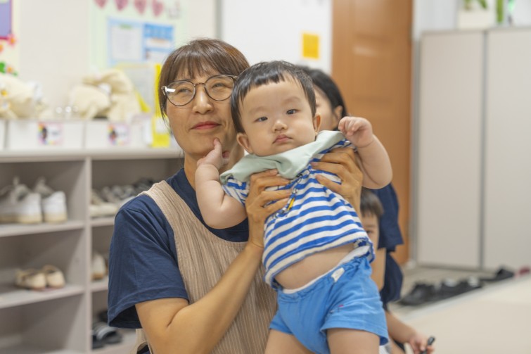 YTo1ODp7czo4OiJGaWxlTmFtZSI7czo0MDoiMWQ4ZmQ4ZjQtMDIxOS00NjZjLThmOWItODFkZjc4Mjc2ODY4LmpwZyI7czoxMjoiRmlsZURhdGVUaW1lIjtpOjE3NTMxNDY0ODY7czo4OiJGaWxlU2l6ZSI7aTo5ODY1Nzg7czo4OiJGaWxlVHlwZSI7aToyO3M6ODoiTWltZVR5cGUiO3M6MTA6ImltYWdlL2pwZWciO3M6MTM6IlNlY3Rpb25zRm91bmQiO3M6MzA6IkFOWV9UQUcsIElGRDAsIFRIVU1CTkFJTCwgRVhJRiI7czo4OiJDT01QVVRFRCI7YTo5OntzOjQ6Imh0bWwiO3M6MjY6IndpZHRoPSIxNzUyIiBoZWlnaHQ9IjExNjgiIjtzOjY6IkhlaWdodCI7aToxMTY4O3M6NToiV2lkdGgiO2k6MTc1MjtzOjc6IklzQ29sb3IiO2k6MTtzOjE3OiJCeXRlT3JkZXJNb3Rvcm9sYSI7aTowO3M6MTU6IkFwZXJ0dXJlRk51bWJlciI7czo1OiJmLzMuMiI7czo5OiJDb3B5cmlnaHQiO3M6NDoiWUFCQyI7czoxODoiVGh1bWJuYWlsLkZpbGVUeXBlIjtpOjI7czoxODoiVGh1bWJuYWlsLk1pbWVUeXBlIjtzOjEwOiJpbWFnZS9qcGVnIjt9czo0OiJNYWtlIjtzOjQ6IlNPTlkiO3M6NToiTW9kZWwiO3M6ODoiSUxDRS03TTQiO3M6MTE6IlhSZXNvbHV0aW9uIjtzOjU6IjI0MC8xIjtzOjExOiJZUmVzb2x1dGlvbiI7czo1OiIyNDAvMSI7czoxNDoiUmVzb2x1dGlvblVuaXQiO2k6MjtzOjg6IlNvZnR3YXJlIjtzOjUwOiJBZG9iZSBQaG90b3Nob3AgTGlnaHRyb29tIENsYXNzaWMgMTQuNCAoTWFjaW50b3NoKSI7czo4OiJEYXRlVGltZSI7czoxOToiMjAyNTowNzoyMiAwOTo1ODo0OCI7czo2OiJBcnRpc3QiO3M6NzoiWUFCQ19TRyI7czo5OiJDb3B5cmlnaHQiO3M6NDoiWUFCQyI7czoxNjoiRXhpZl9JRkRfUG9pbnRlciI7aToyNTI7czo5OiJUSFVNQk5BSUwiO2E6Njp7czoxMToiQ29tcHJlc3Npb24iO2k6NjtzOjExOiJYUmVzb2x1dGlvbiI7czo0OiI3Mi8xIjtzOjExOiJZUmVzb2x1dGlvbiI7czo0OiI3Mi8xIjtzOjE0OiJSZXNvbHV0aW9uVW5pdCI7aToyO3M6MjE6IkpQRUdJbnRlcmNoYW5nZUZvcm1hdCI7aToxMDM4O3M6Mjc6IkpQRUdJbnRlcmNoYW5nZUZvcm1hdExlbmd0aCI7aToxMzk2MTt9czoxMjoiRXhwb3N1cmVUaW1lIjtzOjQ6IjEvNjAiO3M6NzoiRk51bWJlciI7czo1OiIzMi8xMCI7czoxNToiRXhwb3N1cmVQcm9ncmFtIjtpOjE7czoxNToiSVNPU3BlZWRSYXRpbmdzIjtpOjMyMDtzOjE5OiJVbmRlZmluZWRUYWc6MHg4ODMwIjtpOjI7czoxOToiVW5kZWZpbmVkVGFnOjB4ODgzMiI7aTozMjA7czoxMToiRXhpZlZlcnNpb24iO3M6NDoiMDIzMiI7czoxNjoiRGF0ZVRpbWVPcmlnaW5hbCI7czoxOToiMjAyNTowNzoyMCAxMTo1NDoxOSI7czoxNzoiRGF0ZVRpbWVEaWdpdGl6ZWQiO3M6MTk6IjIwMjU6MDc6MjAgMTE6NTQ6MTkiO3M6MTk6IlVuZGVmaW5lZFRhZzoweDkwMTAiO3M6NjoiKzA5OjAwIjtzOjE5OiJVbmRlZmluZWRUYWc6MHg5MDExIjtzOjY6IiswOTowMCI7czoxOToiVW5kZWZpbmVkVGFnOjB4OTAxMiI7czo2OiIrMDk6MDAiO3M6MTc6IlNodXR0ZXJTcGVlZFZhbHVlIjtzOjE1OiI1OTA2ODkxLzEwMDAwMDAiO3M6MTM6IkFwZXJ0dXJlVmFsdWUiO3M6MTU6IjMzNTYxNDQvMTAwMDAwMCI7czoxNToiQnJpZ2h0bmVzc1ZhbHVlIjtzOjk6IjY0NzQvMjU2MCI7czoxNzoiRXhwb3N1cmVCaWFzVmFsdWUiO3M6NDoiMC8xMCI7czoxNjoiTWF4QXBlcnR1cmVWYWx1ZSI7czo3OiI3NjAvMjU2IjtzOjEyOiJNZXRlcmluZ01vZGUiO2k6NTtzOjExOiJMaWdodFNvdXJjZSI7aTowO3M6NToiRmxhc2giO2k6MTY7czoxMToiRm9jYWxMZW5ndGgiO3M6NjoiNzAwLzEwIjtzOjE4OiJTdWJTZWNUaW1lT3JpZ2luYWwiO3M6MzoiNDIyIjtzOjE5OiJTdWJTZWNUaW1lRGlnaXRpemVkIjtzOjM6IjQyMiI7czoxMDoiQ29sb3JTcGFjZSI7aTo2NTUzNTtzOjIxOiJGb2NhbFBsYW5lWFJlc29sdXRpb24iO3M6MTQ6IjY0NDQ5MzM5LzMyNzY4IjtzOjIxOiJGb2NhbFBsYW5lWVJlc29sdXRpb24iO3M6MTQ6IjY0NDQ5MzM5LzMyNzY4IjtzOjI0OiJGb2NhbFBsYW5lUmVzb2x1dGlvblVuaXQiO2k6MztzOjEwOiJGaWxlU291cmNlIjtzOjE6IgMiO3M6OToiU2NlbmVUeXBlIjtzOjE6IgEiO3M6MTQ6IkN1c3RvbVJlbmRlcmVkIjtpOjA7czoxMjoiRXhwb3N1cmVNb2RlIjtpOjE7czoxMjoiV2hpdGVCYWxhbmNlIjtpOjA7czoxNjoiRGlnaXRhbFpvb21SYXRpbyI7czo1OiIxNi8xNiI7czoyMToiRm9jYWxMZW5ndGhJbjM1bW1GaWxtIjtpOjcwO3M6MTY6IlNjZW5lQ2FwdHVyZVR5cGUiO2k6MDtzOjg6IkNvbnRyYXN0IjtpOjA7czoxMDoiU2F0dXJhdGlvbiI7aTowO3M6OToiU2hhcnBuZXNzIjtpOjA7czoxOToiVW5kZWZpbmVkVGFnOjB4QTQzMiI7YTo0OntpOjA7czo2OiIyNDAvMTAiO2k6MTtzOjY6IjcwMC8xMCI7aToyO3M6NToiMjgvMTAiO2k6MztzOjU6IjI4LzEwIjt9czoxOToiVW5kZWZpbmVkVGFnOjB4QTQzNCI7czoyMToiRkUgMjQtNzBtbSBGMi44IEdNIElJIjt9