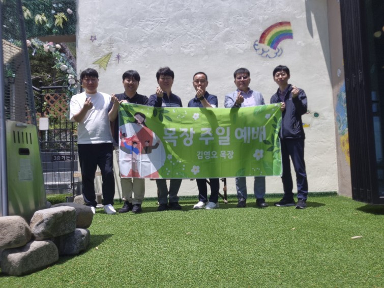 YTo0Mjp7czo4OiJGaWxlTmFtZSI7czo0MDoiMWRhYmZlMWMtOTFiZi00NjJiLWJlYzktODk1MmU4N2ExOGUzLmpwZyI7czoxMjoiRmlsZURhdGVUaW1lIjtpOjE3NDgzMTI4MzI7czo4OiJGaWxlU2l6ZSI7aToyMDI5NzM2O3M6ODoiRmlsZVR5cGUiO2k6MjtzOjg6Ik1pbWVUeXBlIjtzOjEwOiJpbWFnZS9qcGVnIjtzOjEzOiJTZWN0aW9uc0ZvdW5kIjtzOjMwOiJBTllfVEFHLCBJRkQwLCBUSFVNQk5BSUwsIEVYSUYiO3M6ODoiQ09NUFVURUQiO2E6ODp7czo0OiJodG1sIjtzOjI2OiJ3aWR0aD0iMjAwMCIgaGVpZ2h0PSIxNTAwIiI7czo2OiJIZWlnaHQiO2k6MTUwMDtzOjU6IldpZHRoIjtpOjIwMDA7czo3OiJJc0NvbG9yIjtpOjE7czoxNzoiQnl0ZU9yZGVyTW90b3JvbGEiO2k6MDtzOjE1OiJBcGVydHVyZUZOdW1iZXIiO3M6NToiZi8yLjIiO3M6MTg6IlRodW1ibmFpbC5GaWxlVHlwZSI7aToyO3M6MTg6IlRodW1ibmFpbC5NaW1lVHlwZSI7czoxMDoiaW1hZ2UvanBlZyI7fXM6NDoiTWFrZSI7czo3OiJzYW1zdW5nIjtzOjU6Ik1vZGVsIjtzOjExOiJHYWxheHkgUzI0KyI7czoxMToiWFJlc29sdXRpb24iO3M6NToiMjQwLzEiO3M6MTE6IllSZXNvbHV0aW9uIjtzOjU6IjI0MC8xIjtzOjE0OiJSZXNvbHV0aW9uVW5pdCI7aToyO3M6ODoiU29mdHdhcmUiO3M6NTI6IkFkb2JlIFBob3Rvc2hvcCBMaWdodHJvb20gQ2xhc3NpYyAxNC4zLjEgKE1hY2ludG9zaCkiO3M6ODoiRGF0ZVRpbWUiO3M6MTk6IjIwMjU6MDU6MjcgMTE6MjY6MDAiO3M6MTY6IkV4aWZfSUZEX1BvaW50ZXIiO2k6MjIwO3M6OToiVEhVTUJOQUlMIjthOjY6e3M6MTE6IkNvbXByZXNzaW9uIjtpOjY7czoxMToiWFJlc29sdXRpb24iO3M6NDoiNzIvMSI7czoxMToiWVJlc29sdXRpb24iO3M6NDoiNzIvMSI7czoxNDoiUmVzb2x1dGlvblVuaXQiO2k6MjtzOjIxOiJKUEVHSW50ZXJjaGFuZ2VGb3JtYXQiO2k6Nzk0O3M6Mjc6IkpQRUdJbnRlcmNoYW5nZUZvcm1hdExlbmd0aCI7aToxNzgzMzt9czoxMjoiRXhwb3N1cmVUaW1lIjtzOjU6IjEvODUwIjtzOjc6IkZOdW1iZXIiO3M6NToiMjIvMTAiO3M6MTU6IkV4cG9zdXJlUHJvZ3JhbSI7aToyO3M6MTU6IklTT1NwZWVkUmF0aW5ncyI7aToyNTtzOjExOiJFeGlmVmVyc2lvbiI7czo0OiIwMjMxIjtzOjE2OiJEYXRlVGltZU9yaWdpbmFsIjtzOjE5OiIyMDI1OjA1OjI1IDEyOjEyOjIyIjtzOjE3OiJEYXRlVGltZURpZ2l0aXplZCI7czoxOToiMjAyNTowNToyNSAxMjoxMjoyMiI7czoxOToiVW5kZWZpbmVkVGFnOjB4OTAxMCI7czo2OiIrMDk6MDAiO3M6MTk6IlVuZGVmaW5lZFRhZzoweDkwMTEiO3M6NjoiKzA5OjAwIjtzOjE3OiJTaHV0dGVyU3BlZWRWYWx1ZSI7czoxNToiOTczMTMxOS8xMDAwMDAwIjtzOjEzOiJBcGVydHVyZVZhbHVlIjtzOjE1OiIyMjc1MDA3LzEwMDAwMDAiO3M6MTU6IkJyaWdodG5lc3NWYWx1ZSI7czo3OiI5MDAvMTAwIjtzOjE3OiJFeHBvc3VyZUJpYXNWYWx1ZSI7czo1OiIwLzEwMCI7czoxNjoiTWF4QXBlcnR1cmVWYWx1ZSI7czo3OiIyMjcvMTAwIjtzOjEyOiJNZXRlcmluZ01vZGUiO2k6MjtzOjU6IkZsYXNoIjtpOjA7czoxMToiRm9jYWxMZW5ndGgiO3M6NzoiMzMwLzEwMCI7czoxODoiU3ViU2VjVGltZU9yaWdpbmFsIjtzOjM6Ijk3NyI7czoxOToiU3ViU2VjVGltZURpZ2l0aXplZCI7czozOiI5NzciO3M6MTA6IkNvbG9yU3BhY2UiO2k6NjU1MzU7czoxMjoiRXhwb3N1cmVNb2RlIjtpOjA7czoxMjoiV2hpdGVCYWxhbmNlIjtpOjA7czoxNjoiRGlnaXRhbFpvb21SYXRpbyI7czo3OiIxMTcvMTAwIjtzOjIxOiJGb2NhbExlbmd0aEluMzVtbUZpbG0iO2k6MjU7czoxNjoiU2NlbmVDYXB0dXJlVHlwZSI7aTowO3M6MTk6IlVuZGVmaW5lZFRhZzoweEE0MzQiO3M6MzI6IlNhbXN1bmcgR2FsYXh5IFMyNCsgRnJvbnQgQ2FtZXJhIjt9