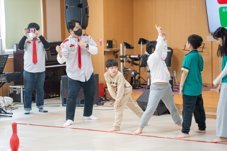 YTo1ODp7czo4OiJGaWxlTmFtZSI7czo0MDoiMWU1NGNhZTctMDRkZC00MDYzLWE3YjctYzAxZjg5NjI0MjcyLmpwZyI7czoxMjoiRmlsZURhdGVUaW1lIjtpOjE3NzM3MjI2NzM7czo4OiJGaWxlU2l6ZSI7aToyMTI4MzcwO3M6ODoiRmlsZVR5cGUiO2k6MjtzOjg6Ik1pbWVUeXBlIjtzOjEwOiJpbWFnZS9qcGVnIjtzOjEzOiJTZWN0aW9uc0ZvdW5kIjtzOjMwOiJBTllfVEFHLCBJRkQwLCBUSFVNQk5BSUwsIEVYSUYiO3M6ODoiQ09NUFVURUQiO2E6OTp7czo0OiJodG1sIjtzOjI2OiJ3aWR0aD0iMjQ1MyIgaGVpZ2h0PSIxNjM1IiI7czo2OiJIZWlnaHQiO2k6MTYzNTtzOjU6IldpZHRoIjtpOjI0NTM7czo3OiJJc0NvbG9yIjtpOjE7czoxNzoiQnl0ZU9yZGVyTW90b3JvbGEiO2k6MDtzOjE1OiJBcGVydHVyZUZOdW1iZXIiO3M6NToiZi80LjAiO3M6OToiQ29weXJpZ2h0IjtzOjQ6IllBQkMiO3M6MTg6IlRodW1ibmFpbC5GaWxlVHlwZSI7aToyO3M6MTg6IlRodW1ibmFpbC5NaW1lVHlwZSI7czoxMDoiaW1hZ2UvanBlZyI7fXM6NDoiTWFrZSI7czo0OiJTT05ZIjtzOjU6Ik1vZGVsIjtzOjg6IklMQ0UtN000IjtzOjExOiJYUmVzb2x1dGlvbiI7czo1OiIyNDAvMSI7czoxMToiWVJlc29sdXRpb24iO3M6NToiMjQwLzEiO3M6MTQ6IlJlc29sdXRpb25Vbml0IjtpOjI7czo4OiJTb2Z0d2FyZSI7czo1MDoiQWRvYmUgUGhvdG9zaG9wIExpZ2h0cm9vbSBDbGFzc2ljIDE1LjIgKE1hY2ludG9zaCkiO3M6ODoiRGF0ZVRpbWUiO3M6MTk6IjIwMjY6MDM6MTcgMTE6MDc6MzMiO3M6NjoiQXJ0aXN0IjtzOjc6IllBQkNfU0ciO3M6OToiQ29weXJpZ2h0IjtzOjQ6IllBQkMiO3M6MTY6IkV4aWZfSUZEX1BvaW50ZXIiO2k6MjUyO3M6OToiVEhVTUJOQUlMIjthOjY6e3M6MTE6IkNvbXByZXNzaW9uIjtpOjY7czoxMToiWFJlc29sdXRpb24iO3M6NDoiNzIvMSI7czoxMToiWVJlc29sdXRpb24iO3M6NDoiNzIvMSI7czoxNDoiUmVzb2x1dGlvblVuaXQiO2k6MjtzOjIxOiJKUEVHSW50ZXJjaGFuZ2VGb3JtYXQiO2k6MTAzODtzOjI3OiJKUEVHSW50ZXJjaGFuZ2VGb3JtYXRMZW5ndGgiO2k6MTYyODQ7fXM6MTI6IkV4cG9zdXJlVGltZSI7czo0OiIxLzYwIjtzOjc6IkZOdW1iZXIiO3M6MzoiNC8xIjtzOjE1OiJFeHBvc3VyZVByb2dyYW0iO2k6MTtzOjE1OiJJU09TcGVlZFJhdGluZ3MiO2k6MTYwO3M6MTk6IlVuZGVmaW5lZFRhZzoweDg4MzAiO2k6MjtzOjE5OiJVbmRlZmluZWRUYWc6MHg4ODMyIjtpOjE2MDtzOjExOiJFeGlmVmVyc2lvbiI7czo0OiIwMjMyIjtzOjE2OiJEYXRlVGltZU9yaWdpbmFsIjtzOjE5OiIyMDI2OjAzOjE0IDEwOjU1OjI2IjtzOjE3OiJEYXRlVGltZURpZ2l0aXplZCI7czoxOToiMjAyNjowMzoxNCAxMDo1NToyNiI7czoxOToiVW5kZWZpbmVkVGFnOjB4OTAxMCI7czo2OiIrMDk6MDAiO3M6MTk6IlVuZGVmaW5lZFRhZzoweDkwMTEiO3M6NjoiKzA5OjAwIjtzOjE5OiJVbmRlZmluZWRUYWc6MHg5MDEyIjtzOjY6IiswOTowMCI7czoxNzoiU2h1dHRlclNwZWVkVmFsdWUiO3M6MTU6IjU5MDY4OTEvMTAwMDAwMCI7czoxMzoiQXBlcnR1cmVWYWx1ZSI7czozOiI0LzEiO3M6MTU6IkJyaWdodG5lc3NWYWx1ZSI7czo5OiI3Njc0LzI1NjAiO3M6MTc6IkV4cG9zdXJlQmlhc1ZhbHVlIjtzOjQ6IjAvMTAiO3M6MTY6Ik1heEFwZXJ0dXJlVmFsdWUiO3M6ODoiMTAyNC8yNTYiO3M6MTI6Ik1ldGVyaW5nTW9kZSI7aTo1O3M6MTE6IkxpZ2h0U291cmNlIjtpOjA7czo1OiJGbGFzaCI7aToxMztzOjExOiJGb2NhbExlbmd0aCI7czo3OiIxMTMwLzEwIjtzOjE4OiJTdWJTZWNUaW1lT3JpZ2luYWwiO3M6MzoiOTk0IjtzOjE5OiJTdWJTZWNUaW1lRGlnaXRpemVkIjtzOjM6Ijk5NCI7czoxMDoiQ29sb3JTcGFjZSI7aToxO3M6MjE6IkZvY2FsUGxhbmVYUmVzb2x1dGlvbiI7czoxNDoiNjQ0NDkzMzkvMzI3NjgiO3M6MjE6IkZvY2FsUGxhbmVZUmVzb2x1dGlvbiI7czoxNDoiNjQ0NDkzMzkvMzI3NjgiO3M6MjQ6IkZvY2FsUGxhbmVSZXNvbHV0aW9uVW5pdCI7aTozO3M6MTA6IkZpbGVTb3VyY2UiO3M6MToiAyI7czo5OiJTY2VuZVR5cGUiO3M6MToiASI7czoxNDoiQ3VzdG9tUmVuZGVyZWQiO2k6MDtzOjEyOiJFeHBvc3VyZU1vZGUiO2k6MTtzOjEyOiJXaGl0ZUJhbGFuY2UiO2k6MDtzOjE2OiJEaWdpdGFsWm9vbVJhdGlvIjtzOjU6IjE2LzE2IjtzOjIxOiJGb2NhbExlbmd0aEluMzVtbUZpbG0iO2k6MTEzO3M6MTY6IlNjZW5lQ2FwdHVyZVR5cGUiO2k6MDtzOjg6IkNvbnRyYXN0IjtpOjA7czoxMDoiU2F0dXJhdGlvbiI7aTowO3M6OToiU2hhcnBuZXNzIjtpOjA7czoxOToiVW5kZWZpbmVkVGFnOjB4QTQzMiI7YTo0OntpOjA7czo2OiI3MDAvMTAiO2k6MTtzOjc6IjIwMDAvMTAiO2k6MjtzOjU6IjQwLzEwIjtpOjM7czo1OiI0MC8xMCI7fXM6MTk6IlVuZGVmaW5lZFRhZzoweEE0MzQiO3M6MjA6IkZFIDcwLTIwMG1tIEY0IEcgT1NTIjt9