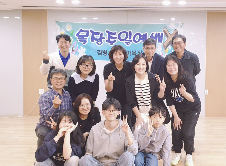 YTozOTp7czo4OiJGaWxlTmFtZSI7czo0MDoiMjM5MDc3ZTgtYTE3Zi00ZmMwLWIyOTYtMTliZjhlYWVhZTQ5LmpwZyI7czoxMjoiRmlsZURhdGVUaW1lIjtpOjE3NDgzMTI4MzU7czo4OiJGaWxlU2l6ZSI7aToxNTg5MDY5O3M6ODoiRmlsZVR5cGUiO2k6MjtzOjg6Ik1pbWVUeXBlIjtzOjEwOiJpbWFnZS9qcGVnIjtzOjEzOiJTZWN0aW9uc0ZvdW5kIjtzOjMwOiJBTllfVEFHLCBJRkQwLCBUSFVNQk5BSUwsIEVYSUYiO3M6ODoiQ09NUFVURUQiO2E6ODp7czo0OiJodG1sIjtzOjI2OiJ3aWR0aD0iMjAyMCIgaGVpZ2h0PSIxNDg0IiI7czo2OiJIZWlnaHQiO2k6MTQ4NDtzOjU6IldpZHRoIjtpOjIwMjA7czo3OiJJc0NvbG9yIjtpOjE7czoxNzoiQnl0ZU9yZGVyTW90b3JvbGEiO2k6MDtzOjE1OiJBcGVydHVyZUZOdW1iZXIiO3M6NToiZi8yLjQiO3M6MTg6IlRodW1ibmFpbC5GaWxlVHlwZSI7aToyO3M6MTg6IlRodW1ibmFpbC5NaW1lVHlwZSI7czoxMDoiaW1hZ2UvanBlZyI7fXM6NDoiTWFrZSI7czo3OiJzYW1zdW5nIjtzOjU6Ik1vZGVsIjtzOjg6IlNNLU45NjBOIjtzOjExOiJYUmVzb2x1dGlvbiI7czo1OiIyNDAvMSI7czoxMToiWVJlc29sdXRpb24iO3M6NToiMjQwLzEiO3M6MTQ6IlJlc29sdXRpb25Vbml0IjtpOjI7czo4OiJTb2Z0d2FyZSI7czo1MjoiQWRvYmUgUGhvdG9zaG9wIExpZ2h0cm9vbSBDbGFzc2ljIDE0LjMuMSAoTWFjaW50b3NoKSI7czo4OiJEYXRlVGltZSI7czoxOToiMjAyNTowNToyNyAxMToyNjowMSI7czoxNjoiRXhpZl9JRkRfUG9pbnRlciI7aToyMTg7czo5OiJUSFVNQk5BSUwiO2E6Njp7czoxMToiQ29tcHJlc3Npb24iO2k6NjtzOjExOiJYUmVzb2x1dGlvbiI7czo0OiI3Mi8xIjtzOjExOiJZUmVzb2x1dGlvbiI7czo0OiI3Mi8xIjtzOjE0OiJSZXNvbHV0aW9uVW5pdCI7aToyO3M6MjE6IkpQRUdJbnRlcmNoYW5nZUZvcm1hdCI7aTo3NDg7czoyNzoiSlBFR0ludGVyY2hhbmdlRm9ybWF0TGVuZ3RoIjtpOjE3NjYwO31zOjEyOiJFeHBvc3VyZVRpbWUiO3M6NDoiMS82MCI7czo3OiJGTnVtYmVyIjtzOjU6IjI0LzEwIjtzOjE1OiJFeHBvc3VyZVByb2dyYW0iO2k6MjtzOjE1OiJJU09TcGVlZFJhdGluZ3MiO2k6MzIwO3M6MTE6IkV4aWZWZXJzaW9uIjtzOjQ6IjAyMzEiO3M6MTY6IkRhdGVUaW1lT3JpZ2luYWwiO3M6MTk6IjIwMjU6MDU6MjUgMTM6NTU6MTUiO3M6MTc6IkRhdGVUaW1lRGlnaXRpemVkIjtzOjE5OiIyMDI1OjA1OjI1IDEzOjU1OjE1IjtzOjE5OiJVbmRlZmluZWRUYWc6MHg5MDEwIjtzOjY6IiswOTowMCI7czoxNzoiU2h1dHRlclNwZWVkVmFsdWUiO3M6MTU6IjU5MDY4OTEvMTAwMDAwMCI7czoxMzoiQXBlcnR1cmVWYWx1ZSI7czoxNToiMjUyNjA2OS8xMDAwMDAwIjtzOjE1OiJCcmlnaHRuZXNzVmFsdWUiO3M6NzoiNDIwLzEwMCI7czoxNzoiRXhwb3N1cmVCaWFzVmFsdWUiO3M6NToiMC8xMDAiO3M6MTY6Ik1heEFwZXJ0dXJlVmFsdWUiO3M6NzoiMjUyLzEwMCI7czoxMjoiTWV0ZXJpbmdNb2RlIjtpOjI7czo1OiJGbGFzaCI7aTowO3M6MTE6IkZvY2FsTGVuZ3RoIjtzOjc6IjQzMC8xMDAiO3M6MTA6IkNvbG9yU3BhY2UiO2k6NjU1MzU7czoxMjoiRXhwb3N1cmVNb2RlIjtpOjA7czoxMjoiV2hpdGVCYWxhbmNlIjtpOjA7czoxNjoiRGlnaXRhbFpvb21SYXRpbyI7czo3OiIxMDAvMTAwIjtzOjIxOiJGb2NhbExlbmd0aEluMzVtbUZpbG0iO2k6MjY7czoxNjoiU2NlbmVDYXB0dXJlVHlwZSI7aTowO3M6MTk6IlVuZGVmaW5lZFRhZzoweEE0MzQiO3M6MzM6IlNhbXN1bmcgR2FsYXh5IE5vdGUgOSBSZWFyIENhbWVyYSI7fQ==