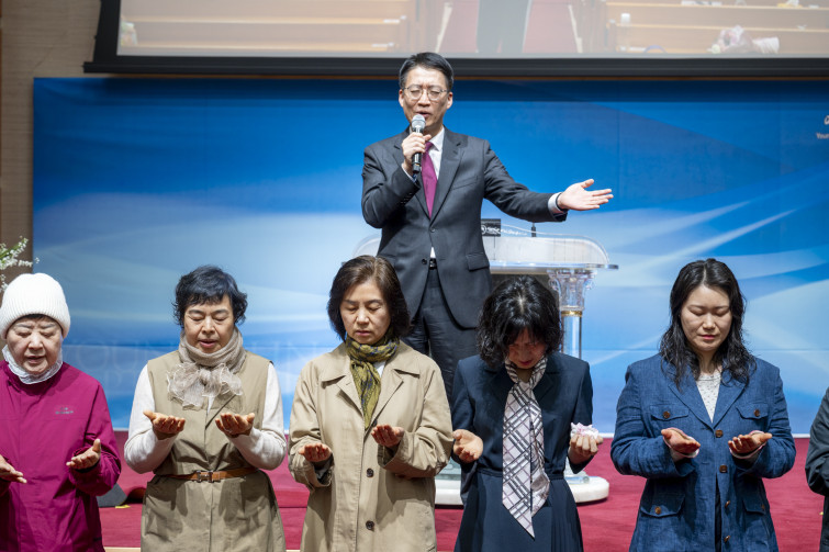 YTo1ODp7czo4OiJGaWxlTmFtZSI7czo0MDoiMmNlNGMxZGQtMmE4ZS00ZTc3LWE2YzEtYWY3YzczOTA0YTE5LmpwZyI7czoxMjoiRmlsZURhdGVUaW1lIjtpOjE3NzUzNjgyMjg7czo4OiJGaWxlU2l6ZSI7aToyMTY5MTc5O3M6ODoiRmlsZVR5cGUiO2k6MjtzOjg6Ik1pbWVUeXBlIjtzOjEwOiJpbWFnZS9qcGVnIjtzOjEzOiJTZWN0aW9uc0ZvdW5kIjtzOjMwOiJBTllfVEFHLCBJRkQwLCBUSFVNQk5BSUwsIEVYSUYiO3M6ODoiQ09NUFVURUQiO2E6OTp7czo0OiJodG1sIjtzOjI2OiJ3aWR0aD0iMjI5NyIgaGVpZ2h0PSIxNTMxIiI7czo2OiJIZWlnaHQiO2k6MTUzMTtzOjU6IldpZHRoIjtpOjIyOTc7czo3OiJJc0NvbG9yIjtpOjE7czoxNzoiQnl0ZU9yZGVyTW90b3JvbGEiO2k6MDtzOjE1OiJBcGVydHVyZUZOdW1iZXIiO3M6NToiZi80LjAiO3M6OToiQ29weXJpZ2h0IjtzOjQ6IllBQkMiO3M6MTg6IlRodW1ibmFpbC5GaWxlVHlwZSI7aToyO3M6MTg6IlRodW1ibmFpbC5NaW1lVHlwZSI7czoxMDoiaW1hZ2UvanBlZyI7fXM6NDoiTWFrZSI7czo0OiJTT05ZIjtzOjU6Ik1vZGVsIjtzOjg6IklMQ0UtN000IjtzOjExOiJYUmVzb2x1dGlvbiI7czo1OiIyNDAvMSI7czoxMToiWVJlc29sdXRpb24iO3M6NToiMjQwLzEiO3M6MTQ6IlJlc29sdXRpb25Vbml0IjtpOjI7czo4OiJTb2Z0d2FyZSI7czo1MDoiQWRvYmUgUGhvdG9zaG9wIExpZ2h0cm9vbSBDbGFzc2ljIDE1LjIgKE1hY2ludG9zaCkiO3M6ODoiRGF0ZVRpbWUiO3M6MTk6IjIwMjY6MDQ6MDUgMTQ6MzE6MDYiO3M6NjoiQXJ0aXN0IjtzOjc6IllBQkNfU0ciO3M6OToiQ29weXJpZ2h0IjtzOjQ6IllBQkMiO3M6MTY6IkV4aWZfSUZEX1BvaW50ZXIiO2k6MjUyO3M6OToiVEhVTUJOQUlMIjthOjY6e3M6MTE6IkNvbXByZXNzaW9uIjtpOjY7czoxMToiWFJlc29sdXRpb24iO3M6NDoiNzIvMSI7czoxMToiWVJlc29sdXRpb24iO3M6NDoiNzIvMSI7czoxNDoiUmVzb2x1dGlvblVuaXQiO2k6MjtzOjIxOiJKUEVHSW50ZXJjaGFuZ2VGb3JtYXQiO2k6MTAzODtzOjI3OiJKUEVHSW50ZXJjaGFuZ2VGb3JtYXRMZW5ndGgiO2k6MTczNjE7fXM6MTI6IkV4cG9zdXJlVGltZSI7czo0OiIxLzYwIjtzOjc6IkZOdW1iZXIiO3M6MzoiNC8xIjtzOjE1OiJFeHBvc3VyZVByb2dyYW0iO2k6MTtzOjE1OiJJU09TcGVlZFJhdGluZ3MiO2k6MjUwO3M6MTk6IlVuZGVmaW5lZFRhZzoweDg4MzAiO2k6MjtzOjE5OiJVbmRlZmluZWRUYWc6MHg4ODMyIjtpOjI1MDtzOjExOiJFeGlmVmVyc2lvbiI7czo0OiIwMjMyIjtzOjE2OiJEYXRlVGltZU9yaWdpbmFsIjtzOjE5OiIyMDI2OjA0OjA0IDE1OjM3OjIwIjtzOjE3OiJEYXRlVGltZURpZ2l0aXplZCI7czoxOToiMjAyNjowNDowNCAxNTozNzoyMCI7czoxOToiVW5kZWZpbmVkVGFnOjB4OTAxMCI7czo2OiIrMDk6MDAiO3M6MTk6IlVuZGVmaW5lZFRhZzoweDkwMTEiO3M6NjoiKzA5OjAwIjtzOjE5OiJVbmRlZmluZWRUYWc6MHg5MDEyIjtzOjY6IiswOTowMCI7czoxNzoiU2h1dHRlclNwZWVkVmFsdWUiO3M6MTU6IjU5MDY4OTEvMTAwMDAwMCI7czoxMzoiQXBlcnR1cmVWYWx1ZSI7czozOiI0LzEiO3M6MTU6IkJyaWdodG5lc3NWYWx1ZSI7czo5OiI5MDM0LzI1NjAiO3M6MTc6IkV4cG9zdXJlQmlhc1ZhbHVlIjtzOjQ6IjAvMTAiO3M6MTY6Ik1heEFwZXJ0dXJlVmFsdWUiO3M6NzoiNzYwLzI1NiI7czoxMjoiTWV0ZXJpbmdNb2RlIjtpOjU7czoxMToiTGlnaHRTb3VyY2UiO2k6MDtzOjU6IkZsYXNoIjtpOjEzO3M6MTE6IkZvY2FsTGVuZ3RoIjtzOjY6IjcwMC8xMCI7czoxODoiU3ViU2VjVGltZU9yaWdpbmFsIjtzOjM6IjY5MyI7czoxOToiU3ViU2VjVGltZURpZ2l0aXplZCI7czozOiI2OTMiO3M6MTA6IkNvbG9yU3BhY2UiO2k6NjU1MzU7czoyMToiRm9jYWxQbGFuZVhSZXNvbHV0aW9uIjtzOjE0OiI2NDQ0OTMzOS8zMjc2OCI7czoyMToiRm9jYWxQbGFuZVlSZXNvbHV0aW9uIjtzOjE0OiI2NDQ0OTMzOS8zMjc2OCI7czoyNDoiRm9jYWxQbGFuZVJlc29sdXRpb25Vbml0IjtpOjM7czoxMDoiRmlsZVNvdXJjZSI7czoxOiIDIjtzOjk6IlNjZW5lVHlwZSI7czoxOiIBIjtzOjE0OiJDdXN0b21SZW5kZXJlZCI7aTowO3M6MTI6IkV4cG9zdXJlTW9kZSI7aToxO3M6MTI6IldoaXRlQmFsYW5jZSI7aTowO3M6MTY6IkRpZ2l0YWxab29tUmF0aW8iO3M6NToiMTYvMTYiO3M6MjE6IkZvY2FsTGVuZ3RoSW4zNW1tRmlsbSI7aTo3MDtzOjE2OiJTY2VuZUNhcHR1cmVUeXBlIjtpOjA7czo4OiJDb250cmFzdCI7aTowO3M6MTA6IlNhdHVyYXRpb24iO2k6MDtzOjk6IlNoYXJwbmVzcyI7aTowO3M6MTk6IlVuZGVmaW5lZFRhZzoweEE0MzIiO2E6NDp7aTowO3M6NjoiMjQwLzEwIjtpOjE7czo2OiI3MDAvMTAiO2k6MjtzOjU6IjI4LzEwIjtpOjM7czo1OiIyOC8xMCI7fXM6MTk6IlVuZGVmaW5lZFRhZzoweEE0MzQiO3M6MjE6IkZFIDI0LTcwbW0gRjIuOCBHTSBJSSI7fQ==