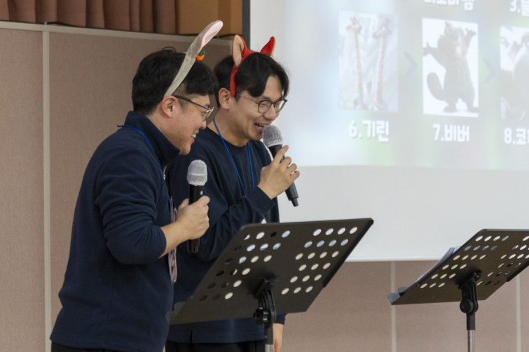 YTo1ODp7czo4OiJGaWxlTmFtZSI7czo0MDoiMmRjZDNjOTQtOGUzNS00Y2UyLWIxZWUtMWYyODFjOTQ3NGQ1LmpwZyI7czoxMjoiRmlsZURhdGVUaW1lIjtpOjE3Njg0NTg3ODE7czo4OiJGaWxlU2l6ZSI7aTo1MjMwMjA7czo4OiJGaWxlVHlwZSI7aToyO3M6ODoiTWltZVR5cGUiO3M6MTA6ImltYWdlL2pwZWciO3M6MTM6IlNlY3Rpb25zRm91bmQiO3M6MzA6IkFOWV9UQUcsIElGRDAsIFRIVU1CTkFJTCwgRVhJRiI7czo4OiJDT01QVVRFRCI7YTo5OntzOjQ6Imh0bWwiO3M6MjU6IndpZHRoPSIxMTUyIiBoZWlnaHQ9Ijc2OCIiO3M6NjoiSGVpZ2h0IjtpOjc2ODtzOjU6IldpZHRoIjtpOjExNTI7czo3OiJJc0NvbG9yIjtpOjE7czoxNzoiQnl0ZU9yZGVyTW90b3JvbGEiO2k6MDtzOjE1OiJBcGVydHVyZUZOdW1iZXIiO3M6NToiZi80LjAiO3M6OToiQ29weXJpZ2h0IjtzOjQ6IllBQkMiO3M6MTg6IlRodW1ibmFpbC5GaWxlVHlwZSI7aToyO3M6MTg6IlRodW1ibmFpbC5NaW1lVHlwZSI7czoxMDoiaW1hZ2UvanBlZyI7fXM6NDoiTWFrZSI7czo0OiJTT05ZIjtzOjU6Ik1vZGVsIjtzOjg6IklMQ0UtN000IjtzOjExOiJYUmVzb2x1dGlvbiI7czo1OiIyNDAvMSI7czoxMToiWVJlc29sdXRpb24iO3M6NToiMjQwLzEiO3M6MTQ6IlJlc29sdXRpb25Vbml0IjtpOjI7czo4OiJTb2Z0d2FyZSI7czo1MDoiQWRvYmUgUGhvdG9zaG9wIExpZ2h0cm9vbSBDbGFzc2ljIDE1LjEgKE1hY2ludG9zaCkiO3M6ODoiRGF0ZVRpbWUiO3M6MTk6IjIwMjY6MDE6MTUgMTU6MTk6NTMiO3M6NjoiQXJ0aXN0IjtzOjc6IllBQkNfU0ciO3M6OToiQ29weXJpZ2h0IjtzOjQ6IllBQkMiO3M6MTY6IkV4aWZfSUZEX1BvaW50ZXIiO2k6MjUyO3M6OToiVEhVTUJOQUlMIjthOjY6e3M6MTE6IkNvbXByZXNzaW9uIjtpOjY7czoxMToiWFJlc29sdXRpb24iO3M6NDoiNzIvMSI7czoxMToiWVJlc29sdXRpb24iO3M6NDoiNzIvMSI7czoxNDoiUmVzb2x1dGlvblVuaXQiO2k6MjtzOjIxOiJKUEVHSW50ZXJjaGFuZ2VGb3JtYXQiO2k6MTAzODtzOjI3OiJKUEVHSW50ZXJjaGFuZ2VGb3JtYXRMZW5ndGgiO2k6MTE0MDQ7fXM6MTI6IkV4cG9zdXJlVGltZSI7czo1OiIxLzIwMCI7czo3OiJGTnVtYmVyIjtzOjM6IjQvMSI7czoxNToiRXhwb3N1cmVQcm9ncmFtIjtpOjE7czoxNToiSVNPU3BlZWRSYXRpbmdzIjtpOjEyNTA7czoxOToiVW5kZWZpbmVkVGFnOjB4ODgzMCI7aToyO3M6MTk6IlVuZGVmaW5lZFRhZzoweDg4MzIiO2k6MTI1MDtzOjExOiJFeGlmVmVyc2lvbiI7czo0OiIwMjMyIjtzOjE2OiJEYXRlVGltZU9yaWdpbmFsIjtzOjE5OiIyMDI2OjAxOjEwIDExOjAzOjE1IjtzOjE3OiJEYXRlVGltZURpZ2l0aXplZCI7czoxOToiMjAyNjowMToxMCAxMTowMzoxNSI7czoxOToiVW5kZWZpbmVkVGFnOjB4OTAxMCI7czo2OiIrMDk6MDAiO3M6MTk6IlVuZGVmaW5lZFRhZzoweDkwMTEiO3M6NjoiKzA5OjAwIjtzOjE5OiJVbmRlZmluZWRUYWc6MHg5MDEyIjtzOjY6IiswOTowMCI7czoxNzoiU2h1dHRlclNwZWVkVmFsdWUiO3M6MTU6Ijc2NDM4NTYvMTAwMDAwMCI7czoxMzoiQXBlcnR1cmVWYWx1ZSI7czozOiI0LzEiO3M6MTU6IkJyaWdodG5lc3NWYWx1ZSI7czo5OiI0OTA0LzI1NjAiO3M6MTc6IkV4cG9zdXJlQmlhc1ZhbHVlIjtzOjQ6IjAvMTAiO3M6MTY6Ik1heEFwZXJ0dXJlVmFsdWUiO3M6ODoiMTAyNC8yNTYiO3M6MTI6Ik1ldGVyaW5nTW9kZSI7aTo1O3M6MTE6IkxpZ2h0U291cmNlIjtpOjA7czo1OiJGbGFzaCI7aToxNjtzOjExOiJGb2NhbExlbmd0aCI7czo2OiI4NTAvMTAiO3M6MTg6IlN1YlNlY1RpbWVPcmlnaW5hbCI7czozOiI5ODQiO3M6MTk6IlN1YlNlY1RpbWVEaWdpdGl6ZWQiO3M6MzoiOTg0IjtzOjEwOiJDb2xvclNwYWNlIjtpOjY1NTM1O3M6MjE6IkZvY2FsUGxhbmVYUmVzb2x1dGlvbiI7czoxNDoiNjQ0NDkzMzkvMzI3NjgiO3M6MjE6IkZvY2FsUGxhbmVZUmVzb2x1dGlvbiI7czoxNDoiNjQ0NDkzMzkvMzI3NjgiO3M6MjQ6IkZvY2FsUGxhbmVSZXNvbHV0aW9uVW5pdCI7aTozO3M6MTA6IkZpbGVTb3VyY2UiO3M6MToiAyI7czo5OiJTY2VuZVR5cGUiO3M6MToiASI7czoxNDoiQ3VzdG9tUmVuZGVyZWQiO2k6MDtzOjEyOiJFeHBvc3VyZU1vZGUiO2k6MTtzOjEyOiJXaGl0ZUJhbGFuY2UiO2k6MDtzOjE2OiJEaWdpdGFsWm9vbVJhdGlvIjtzOjU6IjE2LzE2IjtzOjIxOiJGb2NhbExlbmd0aEluMzVtbUZpbG0iO2k6MTI3O3M6MTY6IlNjZW5lQ2FwdHVyZVR5cGUiO2k6MDtzOjg6IkNvbnRyYXN0IjtpOjE7czoxMDoiU2F0dXJhdGlvbiI7aToxO3M6OToiU2hhcnBuZXNzIjtpOjA7czoxOToiVW5kZWZpbmVkVGFnOjB4QTQzMiI7YTo0OntpOjA7czo2OiI3MDAvMTAiO2k6MTtzOjc6IjIwMDAvMTAiO2k6MjtzOjU6IjQwLzEwIjtpOjM7czo1OiI0MC8xMCI7fXM6MTk6IlVuZGVmaW5lZFRhZzoweEE0MzQiO3M6MjA6IkZFIDcwLTIwMG1tIEY0IEcgT1NTIjt9