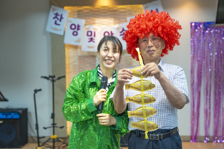 YTo1ODp7czo4OiJGaWxlTmFtZSI7czo0MDoiMmYwMWRhMDQtNzE2Mi00ZjMwLThkMmUtZjhjMTM1NmI2ZWMxLmpwZyI7czoxMjoiRmlsZURhdGVUaW1lIjtpOjE3NTEwMDAzNDc7czo4OiJGaWxlU2l6ZSI7aToxNTYwNzI4O3M6ODoiRmlsZVR5cGUiO2k6MjtzOjg6Ik1pbWVUeXBlIjtzOjEwOiJpbWFnZS9qcGVnIjtzOjEzOiJTZWN0aW9uc0ZvdW5kIjtzOjMwOiJBTllfVEFHLCBJRkQwLCBUSFVNQk5BSUwsIEVYSUYiO3M6ODoiQ09NUFVURUQiO2E6OTp7czo0OiJodG1sIjtzOjI2OiJ3aWR0aD0iMTc1MiIgaGVpZ2h0PSIxMTY4IiI7czo2OiJIZWlnaHQiO2k6MTE2ODtzOjU6IldpZHRoIjtpOjE3NTI7czo3OiJJc0NvbG9yIjtpOjE7czoxNzoiQnl0ZU9yZGVyTW90b3JvbGEiO2k6MDtzOjE1OiJBcGVydHVyZUZOdW1iZXIiO3M6NToiZi8yLjgiO3M6OToiQ29weXJpZ2h0IjtzOjQ6IllBQkMiO3M6MTg6IlRodW1ibmFpbC5GaWxlVHlwZSI7aToyO3M6MTg6IlRodW1ibmFpbC5NaW1lVHlwZSI7czoxMDoiaW1hZ2UvanBlZyI7fXM6NDoiTWFrZSI7czo0OiJTT05ZIjtzOjU6Ik1vZGVsIjtzOjg6IklMQ0UtN000IjtzOjExOiJYUmVzb2x1dGlvbiI7czo1OiIyNDAvMSI7czoxMToiWVJlc29sdXRpb24iO3M6NToiMjQwLzEiO3M6MTQ6IlJlc29sdXRpb25Vbml0IjtpOjI7czo4OiJTb2Z0d2FyZSI7czo1MDoiQWRvYmUgUGhvdG9zaG9wIExpZ2h0cm9vbSBDbGFzc2ljIDE0LjQgKE1hY2ludG9zaCkiO3M6ODoiRGF0ZVRpbWUiO3M6MTk6IjIwMjU6MDY6MjcgMTM6NTY6MzMiO3M6NjoiQXJ0aXN0IjtzOjc6IllBQkNfU0ciO3M6OToiQ29weXJpZ2h0IjtzOjQ6IllBQkMiO3M6MTY6IkV4aWZfSUZEX1BvaW50ZXIiO2k6MjUyO3M6OToiVEhVTUJOQUlMIjthOjY6e3M6MTE6IkNvbXByZXNzaW9uIjtpOjY7czoxMToiWFJlc29sdXRpb24iO3M6NDoiNzIvMSI7czoxMToiWVJlc29sdXRpb24iO3M6NDoiNzIvMSI7czoxNDoiUmVzb2x1dGlvblVuaXQiO2k6MjtzOjIxOiJKUEVHSW50ZXJjaGFuZ2VGb3JtYXQiO2k6MTAzODtzOjI3OiJKUEVHSW50ZXJjaGFuZ2VGb3JtYXRMZW5ndGgiO2k6MTgyMDA7fXM6MTI6IkV4cG9zdXJlVGltZSI7czo1OiIxLzE2MCI7czo3OiJGTnVtYmVyIjtzOjU6IjI4LzEwIjtzOjE1OiJFeHBvc3VyZVByb2dyYW0iO2k6MTtzOjE1OiJJU09TcGVlZFJhdGluZ3MiO2k6MjUwO3M6MTk6IlVuZGVmaW5lZFRhZzoweDg4MzAiO2k6MjtzOjE5OiJVbmRlZmluZWRUYWc6MHg4ODMyIjtpOjI1MDtzOjExOiJFeGlmVmVyc2lvbiI7czo0OiIwMjMyIjtzOjE2OiJEYXRlVGltZU9yaWdpbmFsIjtzOjE5OiIyMDI1OjA2OjI3IDExOjQ4OjAwIjtzOjE3OiJEYXRlVGltZURpZ2l0aXplZCI7czoxOToiMjAyNTowNjoyNyAxMTo0ODowMCI7czoxOToiVW5kZWZpbmVkVGFnOjB4OTAxMCI7czo2OiIrMDk6MDAiO3M6MTk6IlVuZGVmaW5lZFRhZzoweDkwMTEiO3M6NjoiKzA5OjAwIjtzOjE5OiJVbmRlZmluZWRUYWc6MHg5MDEyIjtzOjY6IiswOTowMCI7czoxNzoiU2h1dHRlclNwZWVkVmFsdWUiO3M6MTU6IjczMjE5MjgvMTAwMDAwMCI7czoxMzoiQXBlcnR1cmVWYWx1ZSI7czoxNToiMjk3MDg1NC8xMDAwMDAwIjtzOjE1OiJCcmlnaHRuZXNzVmFsdWUiO3M6OToiNjg2NC8yNTYwIjtzOjE3OiJFeHBvc3VyZUJpYXNWYWx1ZSI7czo0OiIwLzEwIjtzOjE2OiJNYXhBcGVydHVyZVZhbHVlIjtzOjc6Ijc2MC8yNTYiO3M6MTI6Ik1ldGVyaW5nTW9kZSI7aTo1O3M6MTE6IkxpZ2h0U291cmNlIjtpOjA7czo1OiJGbGFzaCI7aToxMztzOjExOiJGb2NhbExlbmd0aCI7czo2OiI0NjAvMTAiO3M6MTg6IlN1YlNlY1RpbWVPcmlnaW5hbCI7czozOiI4MzEiO3M6MTk6IlN1YlNlY1RpbWVEaWdpdGl6ZWQiO3M6MzoiODMxIjtzOjEwOiJDb2xvclNwYWNlIjtpOjY1NTM1O3M6MjE6IkZvY2FsUGxhbmVYUmVzb2x1dGlvbiI7czoxNDoiNjQ0NDkzMzkvMzI3NjgiO3M6MjE6IkZvY2FsUGxhbmVZUmVzb2x1dGlvbiI7czoxNDoiNjQ0NDkzMzkvMzI3NjgiO3M6MjQ6IkZvY2FsUGxhbmVSZXNvbHV0aW9uVW5pdCI7aTozO3M6MTA6IkZpbGVTb3VyY2UiO3M6MToiAyI7czo5OiJTY2VuZVR5cGUiO3M6MToiASI7czoxNDoiQ3VzdG9tUmVuZGVyZWQiO2k6MDtzOjEyOiJFeHBvc3VyZU1vZGUiO2k6MTtzOjEyOiJXaGl0ZUJhbGFuY2UiO2k6MTtzOjE2OiJEaWdpdGFsWm9vbVJhdGlvIjtzOjU6IjE2LzE2IjtzOjIxOiJGb2NhbExlbmd0aEluMzVtbUZpbG0iO2k6NDY7czoxNjoiU2NlbmVDYXB0dXJlVHlwZSI7aTowO3M6ODoiQ29udHJhc3QiO2k6MDtzOjEwOiJTYXR1cmF0aW9uIjtpOjA7czo5OiJTaGFycG5lc3MiO2k6MDtzOjE5OiJVbmRlZmluZWRUYWc6MHhBNDMyIjthOjQ6e2k6MDtzOjY6IjI0MC8xMCI7aToxO3M6NjoiNzAwLzEwIjtpOjI7czo1OiIyOC8xMCI7aTozO3M6NToiMjgvMTAiO31zOjE5OiJVbmRlZmluZWRUYWc6MHhBNDM0IjtzOjIxOiJGRSAyNC03MG1tIEYyLjggR00gSUkiO30=