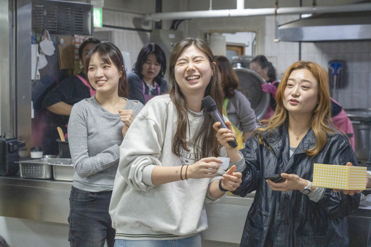 YTo1ODp7czo4OiJGaWxlTmFtZSI7czo0MDoiMzBhZDAwOTUtNjBmZi00YWI1LTg0MDktNTgwYzhmNmU0MTlhLmpwZyI7czoxMjoiRmlsZURhdGVUaW1lIjtpOjE3NzUzNTc0MTM7czo4OiJGaWxlU2l6ZSI7aTozMTQ5MjQ5O3M6ODoiRmlsZVR5cGUiO2k6MjtzOjg6Ik1pbWVUeXBlIjtzOjEwOiJpbWFnZS9qcGVnIjtzOjEzOiJTZWN0aW9uc0ZvdW5kIjtzOjMwOiJBTllfVEFHLCBJRkQwLCBUSFVNQk5BSUwsIEVYSUYiO3M6ODoiQ09NUFVURUQiO2E6OTp7czo0OiJodG1sIjtzOjI2OiJ3aWR0aD0iMjQ1MyIgaGVpZ2h0PSIxNjM1IiI7czo2OiJIZWlnaHQiO2k6MTYzNTtzOjU6IldpZHRoIjtpOjI0NTM7czo3OiJJc0NvbG9yIjtpOjE7czoxNzoiQnl0ZU9yZGVyTW90b3JvbGEiO2k6MDtzOjE1OiJBcGVydHVyZUZOdW1iZXIiO3M6NToiZi82LjMiO3M6OToiQ29weXJpZ2h0IjtzOjQ6IllBQkMiO3M6MTg6IlRodW1ibmFpbC5GaWxlVHlwZSI7aToyO3M6MTg6IlRodW1ibmFpbC5NaW1lVHlwZSI7czoxMDoiaW1hZ2UvanBlZyI7fXM6NDoiTWFrZSI7czo0OiJTT05ZIjtzOjU6Ik1vZGVsIjtzOjg6IklMQ0UtN000IjtzOjExOiJYUmVzb2x1dGlvbiI7czo1OiIyNDAvMSI7czoxMToiWVJlc29sdXRpb24iO3M6NToiMjQwLzEiO3M6MTQ6IlJlc29sdXRpb25Vbml0IjtpOjI7czo4OiJTb2Z0d2FyZSI7czo1MDoiQWRvYmUgUGhvdG9zaG9wIExpZ2h0cm9vbSBDbGFzc2ljIDE1LjIgKE1hY2ludG9zaCkiO3M6ODoiRGF0ZVRpbWUiO3M6MTk6IjIwMjY6MDM6MjYgMTA6NTU6MTMiO3M6NjoiQXJ0aXN0IjtzOjc6IllBQkNfU0ciO3M6OToiQ29weXJpZ2h0IjtzOjQ6IllBQkMiO3M6MTY6IkV4aWZfSUZEX1BvaW50ZXIiO2k6MjUyO3M6OToiVEhVTUJOQUlMIjthOjY6e3M6MTE6IkNvbXByZXNzaW9uIjtpOjY7czoxMToiWFJlc29sdXRpb24iO3M6NDoiNzIvMSI7czoxMToiWVJlc29sdXRpb24iO3M6NDoiNzIvMSI7czoxNDoiUmVzb2x1dGlvblVuaXQiO2k6MjtzOjIxOiJKUEVHSW50ZXJjaGFuZ2VGb3JtYXQiO2k6MTAzODtzOjI3OiJKUEVHSW50ZXJjaGFuZ2VGb3JtYXRMZW5ndGgiO2k6MTYzMjA7fXM6MTI6IkV4cG9zdXJlVGltZSI7czo1OiIxLzUwMCI7czo3OiJGTnVtYmVyIjtzOjU6IjYzLzEwIjtzOjE1OiJFeHBvc3VyZVByb2dyYW0iO2k6MTtzOjE1OiJJU09TcGVlZFJhdGluZ3MiO2k6ODAwMDtzOjE5OiJVbmRlZmluZWRUYWc6MHg4ODMwIjtpOjI7czoxOToiVW5kZWZpbmVkVGFnOjB4ODgzMiI7aTo4MDAwO3M6MTE6IkV4aWZWZXJzaW9uIjtzOjQ6IjAyMzIiO3M6MTY6IkRhdGVUaW1lT3JpZ2luYWwiO3M6MTk6IjIwMjY6MDM6MjIgMTc6Mjc6NDMiO3M6MTc6IkRhdGVUaW1lRGlnaXRpemVkIjtzOjE5OiIyMDI2OjAzOjIyIDE3OjI3OjQzIjtzOjE5OiJVbmRlZmluZWRUYWc6MHg5MDEwIjtzOjY6IiswOTowMCI7czoxOToiVW5kZWZpbmVkVGFnOjB4OTAxMSI7czo2OiIrMDk6MDAiO3M6MTk6IlVuZGVmaW5lZFRhZzoweDkwMTIiO3M6NjoiKzA5OjAwIjtzOjE3OiJTaHV0dGVyU3BlZWRWYWx1ZSI7czoxNToiODk2NTc4NC8xMDAwMDAwIjtzOjEzOiJBcGVydHVyZVZhbHVlIjtzOjE1OiI1MzEwNzA0LzEwMDAwMDAiO3M6MTU6IkJyaWdodG5lc3NWYWx1ZSI7czo5OiI0MTg0LzI1NjAiO3M6MTc6IkV4cG9zdXJlQmlhc1ZhbHVlIjtzOjQ6IjAvMTAiO3M6MTY6Ik1heEFwZXJ0dXJlVmFsdWUiO3M6ODoiMTAyNC8yNTYiO3M6MTI6Ik1ldGVyaW5nTW9kZSI7aTo1O3M6MTE6IkxpZ2h0U291cmNlIjtpOjA7czo1OiJGbGFzaCI7aToxNjtzOjExOiJGb2NhbExlbmd0aCI7czo2OiI3NjAvMTAiO3M6MTg6IlN1YlNlY1RpbWVPcmlnaW5hbCI7czozOiI5MDAiO3M6MTk6IlN1YlNlY1RpbWVEaWdpdGl6ZWQiO3M6MzoiOTAwIjtzOjEwOiJDb2xvclNwYWNlIjtpOjY1NTM1O3M6MjE6IkZvY2FsUGxhbmVYUmVzb2x1dGlvbiI7czoxNDoiNjQ0NDkzMzkvMzI3NjgiO3M6MjE6IkZvY2FsUGxhbmVZUmVzb2x1dGlvbiI7czoxNDoiNjQ0NDkzMzkvMzI3NjgiO3M6MjQ6IkZvY2FsUGxhbmVSZXNvbHV0aW9uVW5pdCI7aTozO3M6MTA6IkZpbGVTb3VyY2UiO3M6MToiAyI7czo5OiJTY2VuZVR5cGUiO3M6MToiASI7czoxNDoiQ3VzdG9tUmVuZGVyZWQiO2k6MDtzOjEyOiJFeHBvc3VyZU1vZGUiO2k6MTtzOjEyOiJXaGl0ZUJhbGFuY2UiO2k6MDtzOjE2OiJEaWdpdGFsWm9vbVJhdGlvIjtzOjU6IjE2LzE2IjtzOjIxOiJGb2NhbExlbmd0aEluMzVtbUZpbG0iO2k6NzY7czoxNjoiU2NlbmVDYXB0dXJlVHlwZSI7aTowO3M6ODoiQ29udHJhc3QiO2k6MDtzOjEwOiJTYXR1cmF0aW9uIjtpOjA7czo5OiJTaGFycG5lc3MiO2k6MDtzOjE5OiJVbmRlZmluZWRUYWc6MHhBNDMyIjthOjQ6e2k6MDtzOjY6IjI0MC8xMCI7aToxO3M6NzoiMTA1MC8xMCI7aToyO3M6NToiNDAvMTAiO2k6MztzOjU6IjQwLzEwIjt9czoxOToiVW5kZWZpbmVkVGFnOjB4QTQzNCI7czoyMDoiRkUgMjQtMTA1bW0gRjQgRyBPU1MiO30=