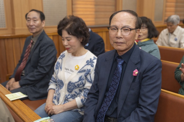 YTo1ODp7czo4OiJGaWxlTmFtZSI7czo0MDoiMzMyNjRlYmQtY2VmZS00Y2NiLWIzNTktYmFkM2RjZWRiNGVhLmpwZyI7czoxMjoiRmlsZURhdGVUaW1lIjtpOjE3NDcwOTY4MjQ7czo4OiJGaWxlU2l6ZSI7aToxMjUwODQwO3M6ODoiRmlsZVR5cGUiO2k6MjtzOjg6Ik1pbWVUeXBlIjtzOjEwOiJpbWFnZS9qcGVnIjtzOjEzOiJTZWN0aW9uc0ZvdW5kIjtzOjMwOiJBTllfVEFHLCBJRkQwLCBUSFVNQk5BSUwsIEVYSUYiO3M6ODoiQ09NUFVURUQiO2E6OTp7czo0OiJodG1sIjtzOjI2OiJ3aWR0aD0iMTc1MiIgaGVpZ2h0PSIxMTY4IiI7czo2OiJIZWlnaHQiO2k6MTE2ODtzOjU6IldpZHRoIjtpOjE3NTI7czo3OiJJc0NvbG9yIjtpOjE7czoxNzoiQnl0ZU9yZGVyTW90b3JvbGEiO2k6MDtzOjE1OiJBcGVydHVyZUZOdW1iZXIiO3M6NToiZi8yLjgiO3M6OToiQ29weXJpZ2h0IjtzOjQ6IllBQkMiO3M6MTg6IlRodW1ibmFpbC5GaWxlVHlwZSI7aToyO3M6MTg6IlRodW1ibmFpbC5NaW1lVHlwZSI7czoxMDoiaW1hZ2UvanBlZyI7fXM6NDoiTWFrZSI7czo0OiJTT05ZIjtzOjU6Ik1vZGVsIjtzOjg6IklMQ0UtN000IjtzOjExOiJYUmVzb2x1dGlvbiI7czo1OiIyNDAvMSI7czoxMToiWVJlc29sdXRpb24iO3M6NToiMjQwLzEiO3M6MTQ6IlJlc29sdXRpb25Vbml0IjtpOjI7czo4OiJTb2Z0d2FyZSI7czo1MjoiQWRvYmUgUGhvdG9zaG9wIExpZ2h0cm9vbSBDbGFzc2ljIDE0LjMuMSAoTWFjaW50b3NoKSI7czo4OiJEYXRlVGltZSI7czoxOToiMjAyNTowNToxMSAyMToyMjo0MCI7czo2OiJBcnRpc3QiO3M6NzoiWUFCQ19TRyI7czo5OiJDb3B5cmlnaHQiO3M6NDoiWUFCQyI7czoxNjoiRXhpZl9JRkRfUG9pbnRlciI7aToyNTQ7czo5OiJUSFVNQk5BSUwiO2E6Njp7czoxMToiQ29tcHJlc3Npb24iO2k6NjtzOjExOiJYUmVzb2x1dGlvbiI7czo0OiI3Mi8xIjtzOjExOiJZUmVzb2x1dGlvbiI7czo0OiI3Mi8xIjtzOjE0OiJSZXNvbHV0aW9uVW5pdCI7aToyO3M6MjE6IkpQRUdJbnRlcmNoYW5nZUZvcm1hdCI7aToxMDQwO3M6Mjc6IkpQRUdJbnRlcmNoYW5nZUZvcm1hdExlbmd0aCI7aToxNDc1Njt9czoxMjoiRXhwb3N1cmVUaW1lIjtzOjU6IjEvMTYwIjtzOjc6IkZOdW1iZXIiO3M6NToiMjgvMTAiO3M6MTU6IkV4cG9zdXJlUHJvZ3JhbSI7aToxO3M6MTU6IklTT1NwZWVkUmF0aW5ncyI7aTo1MDA7czoxOToiVW5kZWZpbmVkVGFnOjB4ODgzMCI7aToyO3M6MTk6IlVuZGVmaW5lZFRhZzoweDg4MzIiO2k6NTAwO3M6MTE6IkV4aWZWZXJzaW9uIjtzOjQ6IjAyMzIiO3M6MTY6IkRhdGVUaW1lT3JpZ2luYWwiO3M6MTk6IjIwMjU6MDU6MTEgMDk6MTc6MzkiO3M6MTc6IkRhdGVUaW1lRGlnaXRpemVkIjtzOjE5OiIyMDI1OjA1OjExIDA5OjE3OjM5IjtzOjE5OiJVbmRlZmluZWRUYWc6MHg5MDEwIjtzOjY6IiswOTowMCI7czoxOToiVW5kZWZpbmVkVGFnOjB4OTAxMSI7czo2OiIrMDk6MDAiO3M6MTk6IlVuZGVmaW5lZFRhZzoweDkwMTIiO3M6NjoiKzA5OjAwIjtzOjE3OiJTaHV0dGVyU3BlZWRWYWx1ZSI7czoxNToiNzMyMTkyOC8xMDAwMDAwIjtzOjEzOiJBcGVydHVyZVZhbHVlIjtzOjE1OiIyOTcwODU0LzEwMDAwMDAiO3M6MTU6IkJyaWdodG5lc3NWYWx1ZSI7czo5OiIzNjA0LzI1NjAiO3M6MTc6IkV4cG9zdXJlQmlhc1ZhbHVlIjtzOjQ6IjAvMTAiO3M6MTY6Ik1heEFwZXJ0dXJlVmFsdWUiO3M6NzoiNzYwLzI1NiI7czoxMjoiTWV0ZXJpbmdNb2RlIjtpOjU7czoxMToiTGlnaHRTb3VyY2UiO2k6MDtzOjU6IkZsYXNoIjtpOjE1O3M6MTE6IkZvY2FsTGVuZ3RoIjtzOjY6IjM4MC8xMCI7czoxODoiU3ViU2VjVGltZU9yaWdpbmFsIjtzOjM6IjU2OCI7czoxOToiU3ViU2VjVGltZURpZ2l0aXplZCI7czozOiI1NjgiO3M6MTA6IkNvbG9yU3BhY2UiO2k6NjU1MzU7czoyMToiRm9jYWxQbGFuZVhSZXNvbHV0aW9uIjtzOjE0OiI2NDQ0OTMzOS8zMjc2OCI7czoyMToiRm9jYWxQbGFuZVlSZXNvbHV0aW9uIjtzOjE0OiI2NDQ0OTMzOS8zMjc2OCI7czoyNDoiRm9jYWxQbGFuZVJlc29sdXRpb25Vbml0IjtpOjM7czoxMDoiRmlsZVNvdXJjZSI7czoxOiIDIjtzOjk6IlNjZW5lVHlwZSI7czoxOiIBIjtzOjE0OiJDdXN0b21SZW5kZXJlZCI7aTowO3M6MTI6IkV4cG9zdXJlTW9kZSI7aToxO3M6MTI6IldoaXRlQmFsYW5jZSI7aTowO3M6MTY6IkRpZ2l0YWxab29tUmF0aW8iO3M6NToiMTYvMTYiO3M6MjE6IkZvY2FsTGVuZ3RoSW4zNW1tRmlsbSI7aTozODtzOjE2OiJTY2VuZUNhcHR1cmVUeXBlIjtpOjA7czo4OiJDb250cmFzdCI7aTowO3M6MTA6IlNhdHVyYXRpb24iO2k6MDtzOjk6IlNoYXJwbmVzcyI7aTowO3M6MTk6IlVuZGVmaW5lZFRhZzoweEE0MzIiO2E6NDp7aTowO3M6NjoiMjQwLzEwIjtpOjE7czo2OiI3MDAvMTAiO2k6MjtzOjU6IjI4LzEwIjtpOjM7czo1OiIyOC8xMCI7fXM6MTk6IlVuZGVmaW5lZFRhZzoweEE0MzQiO3M6MjE6IkZFIDI0LTcwbW0gRjIuOCBHTSBJSSI7fQ==