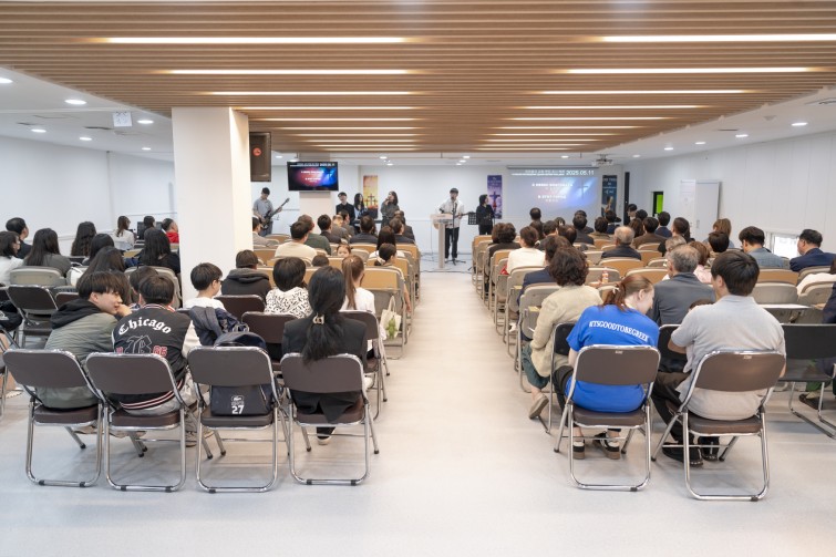 YTo1ODp7czo4OiJGaWxlTmFtZSI7czo0MDoiMzVkMTE4NzUtMzdiOS00Mjg2LWI2NTktYTYxYzJiNWUwZTQwLmpwZyI7czoxMjoiRmlsZURhdGVUaW1lIjtpOjE3NDcwOTY4OTc7czo4OiJGaWxlU2l6ZSI7aToxMzU0NDEwO3M6ODoiRmlsZVR5cGUiO2k6MjtzOjg6Ik1pbWVUeXBlIjtzOjEwOiJpbWFnZS9qcGVnIjtzOjEzOiJTZWN0aW9uc0ZvdW5kIjtzOjMwOiJBTllfVEFHLCBJRkQwLCBUSFVNQk5BSUwsIEVYSUYiO3M6ODoiQ09NUFVURUQiO2E6OTp7czo0OiJodG1sIjtzOjI2OiJ3aWR0aD0iMTc1MiIgaGVpZ2h0PSIxMTY4IiI7czo2OiJIZWlnaHQiO2k6MTE2ODtzOjU6IldpZHRoIjtpOjE3NTI7czo3OiJJc0NvbG9yIjtpOjE7czoxNzoiQnl0ZU9yZGVyTW90b3JvbGEiO2k6MDtzOjE1OiJBcGVydHVyZUZOdW1iZXIiO3M6NToiZi8yLjgiO3M6OToiQ29weXJpZ2h0IjtzOjQ6IllBQkMiO3M6MTg6IlRodW1ibmFpbC5GaWxlVHlwZSI7aToyO3M6MTg6IlRodW1ibmFpbC5NaW1lVHlwZSI7czoxMDoiaW1hZ2UvanBlZyI7fXM6NDoiTWFrZSI7czo0OiJTT05ZIjtzOjU6Ik1vZGVsIjtzOjg6IklMQ0UtN000IjtzOjExOiJYUmVzb2x1dGlvbiI7czo1OiIyNDAvMSI7czoxMToiWVJlc29sdXRpb24iO3M6NToiMjQwLzEiO3M6MTQ6IlJlc29sdXRpb25Vbml0IjtpOjI7czo4OiJTb2Z0d2FyZSI7czo1MjoiQWRvYmUgUGhvdG9zaG9wIExpZ2h0cm9vbSBDbGFzc2ljIDE0LjMuMSAoTWFjaW50b3NoKSI7czo4OiJEYXRlVGltZSI7czoxOToiMjAyNTowNToxMSAyMToxMzowMiI7czo2OiJBcnRpc3QiO3M6NzoiWUFCQ19TRyI7czo5OiJDb3B5cmlnaHQiO3M6NDoiWUFCQyI7czoxNjoiRXhpZl9JRkRfUG9pbnRlciI7aToyNTQ7czo5OiJUSFVNQk5BSUwiO2E6Njp7czoxMToiQ29tcHJlc3Npb24iO2k6NjtzOjExOiJYUmVzb2x1dGlvbiI7czo0OiI3Mi8xIjtzOjExOiJZUmVzb2x1dGlvbiI7czo0OiI3Mi8xIjtzOjE0OiJSZXNvbHV0aW9uVW5pdCI7aToyO3M6MjE6IkpQRUdJbnRlcmNoYW5nZUZvcm1hdCI7aToxMDQwO3M6Mjc6IkpQRUdJbnRlcmNoYW5nZUZvcm1hdExlbmd0aCI7aToxNjM5MTt9czoxMjoiRXhwb3N1cmVUaW1lIjtzOjQ6IjEvNjAiO3M6NzoiRk51bWJlciI7czo1OiIyOC8xMCI7czoxNToiRXhwb3N1cmVQcm9ncmFtIjtpOjE7czoxNToiSVNPU3BlZWRSYXRpbmdzIjtpOjMyMDtzOjE5OiJVbmRlZmluZWRUYWc6MHg4ODMwIjtpOjI7czoxOToiVW5kZWZpbmVkVGFnOjB4ODgzMiI7aTozMjA7czoxMToiRXhpZlZlcnNpb24iO3M6NDoiMDIzMiI7czoxNjoiRGF0ZVRpbWVPcmlnaW5hbCI7czoxOToiMjAyNTowNToxMSAxNTo1NzoyOCI7czoxNzoiRGF0ZVRpbWVEaWdpdGl6ZWQiO3M6MTk6IjIwMjU6MDU6MTEgMTU6NTc6MjgiO3M6MTk6IlVuZGVmaW5lZFRhZzoweDkwMTAiO3M6NjoiKzA5OjAwIjtzOjE5OiJVbmRlZmluZWRUYWc6MHg5MDExIjtzOjY6IiswOTowMCI7czoxOToiVW5kZWZpbmVkVGFnOjB4OTAxMiI7czo2OiIrMDk6MDAiO3M6MTc6IlNodXR0ZXJTcGVlZFZhbHVlIjtzOjE1OiI1OTA2ODkxLzEwMDAwMDAiO3M6MTM6IkFwZXJ0dXJlVmFsdWUiO3M6MTU6IjI5NzA4NTQvMTAwMDAwMCI7czoxNToiQnJpZ2h0bmVzc1ZhbHVlIjtzOjEwOiIxMDg3NC8yNTYwIjtzOjE3OiJFeHBvc3VyZUJpYXNWYWx1ZSI7czo0OiIwLzEwIjtzOjE2OiJNYXhBcGVydHVyZVZhbHVlIjtzOjc6Ijc2MC8yNTYiO3M6MTI6Ik1ldGVyaW5nTW9kZSI7aTo1O3M6MTE6IkxpZ2h0U291cmNlIjtpOjA7czo1OiJGbGFzaCI7aToxMztzOjExOiJGb2NhbExlbmd0aCI7czo2OiIyNDAvMTAiO3M6MTg6IlN1YlNlY1RpbWVPcmlnaW5hbCI7czozOiI4NjciO3M6MTk6IlN1YlNlY1RpbWVEaWdpdGl6ZWQiO3M6MzoiODY3IjtzOjEwOiJDb2xvclNwYWNlIjtpOjY1NTM1O3M6MjE6IkZvY2FsUGxhbmVYUmVzb2x1dGlvbiI7czoxNDoiNjQ0NDkzMzkvMzI3NjgiO3M6MjE6IkZvY2FsUGxhbmVZUmVzb2x1dGlvbiI7czoxNDoiNjQ0NDkzMzkvMzI3NjgiO3M6MjQ6IkZvY2FsUGxhbmVSZXNvbHV0aW9uVW5pdCI7aTozO3M6MTA6IkZpbGVTb3VyY2UiO3M6MToiAyI7czo5OiJTY2VuZVR5cGUiO3M6MToiASI7czoxNDoiQ3VzdG9tUmVuZGVyZWQiO2k6MDtzOjEyOiJFeHBvc3VyZU1vZGUiO2k6MTtzOjEyOiJXaGl0ZUJhbGFuY2UiO2k6MTtzOjE2OiJEaWdpdGFsWm9vbVJhdGlvIjtzOjU6IjE2LzE2IjtzOjIxOiJGb2NhbExlbmd0aEluMzVtbUZpbG0iO2k6MjQ7czoxNjoiU2NlbmVDYXB0dXJlVHlwZSI7aTowO3M6ODoiQ29udHJhc3QiO2k6MDtzOjEwOiJTYXR1cmF0aW9uIjtpOjA7czo5OiJTaGFycG5lc3MiO2k6MDtzOjE5OiJVbmRlZmluZWRUYWc6MHhBNDMyIjthOjQ6e2k6MDtzOjY6IjI0MC8xMCI7aToxO3M6NjoiNzAwLzEwIjtpOjI7czo1OiIyOC8xMCI7aTozO3M6NToiMjgvMTAiO31zOjE5OiJVbmRlZmluZWRUYWc6MHhBNDM0IjtzOjIxOiJGRSAyNC03MG1tIEYyLjggR00gSUkiO30=