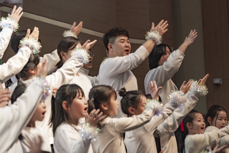 YTo1ODp7czo4OiJGaWxlTmFtZSI7czo0MDoiMzY2Y2VlNWYtNzU0NC00MGY3LThkNWYtY2U1YzAwOTE2NDU1LmpwZyI7czoxMjoiRmlsZURhdGVUaW1lIjtpOjE3NjY0NjQxODc7czo4OiJGaWxlU2l6ZSI7aTo2NjE0NDE7czo4OiJGaWxlVHlwZSI7aToyO3M6ODoiTWltZVR5cGUiO3M6MTA6ImltYWdlL2pwZWciO3M6MTM6IlNlY3Rpb25zRm91bmQiO3M6MzA6IkFOWV9UQUcsIElGRDAsIFRIVU1CTkFJTCwgRVhJRiI7czo4OiJDT01QVVRFRCI7YTo5OntzOjQ6Imh0bWwiO3M6MjU6IndpZHRoPSIxMTUyIiBoZWlnaHQ9Ijc2OCIiO3M6NjoiSGVpZ2h0IjtpOjc2ODtzOjU6IldpZHRoIjtpOjExNTI7czo3OiJJc0NvbG9yIjtpOjE7czoxNzoiQnl0ZU9yZGVyTW90b3JvbGEiO2k6MDtzOjE1OiJBcGVydHVyZUZOdW1iZXIiO3M6NToiZi80LjAiO3M6OToiQ29weXJpZ2h0IjtzOjQ6IllBQkMiO3M6MTg6IlRodW1ibmFpbC5GaWxlVHlwZSI7aToyO3M6MTg6IlRodW1ibmFpbC5NaW1lVHlwZSI7czoxMDoiaW1hZ2UvanBlZyI7fXM6NDoiTWFrZSI7czo0OiJTT05ZIjtzOjU6Ik1vZGVsIjtzOjg6IklMQ0UtN000IjtzOjExOiJYUmVzb2x1dGlvbiI7czo1OiIyNDAvMSI7czoxMToiWVJlc29sdXRpb24iO3M6NToiMjQwLzEiO3M6MTQ6IlJlc29sdXRpb25Vbml0IjtpOjI7czo4OiJTb2Z0d2FyZSI7czo1MDoiQWRvYmUgUGhvdG9zaG9wIExpZ2h0cm9vbSBDbGFzc2ljIDE1LjEgKE1hY2ludG9zaCkiO3M6ODoiRGF0ZVRpbWUiO3M6MTk6IjIwMjU6MTI6MjMgMTI6MDE6NDMiO3M6NjoiQXJ0aXN0IjtzOjc6IllBQkNfU0ciO3M6OToiQ29weXJpZ2h0IjtzOjQ6IllBQkMiO3M6MTY6IkV4aWZfSUZEX1BvaW50ZXIiO2k6MjUyO3M6OToiVEhVTUJOQUlMIjthOjY6e3M6MTE6IkNvbXByZXNzaW9uIjtpOjY7czoxMToiWFJlc29sdXRpb24iO3M6NDoiNzIvMSI7czoxMToiWVJlc29sdXRpb24iO3M6NDoiNzIvMSI7czoxNDoiUmVzb2x1dGlvblVuaXQiO2k6MjtzOjIxOiJKUEVHSW50ZXJjaGFuZ2VGb3JtYXQiO2k6MTAzODtzOjI3OiJKUEVHSW50ZXJjaGFuZ2VGb3JtYXRMZW5ndGgiO2k6MTY3NjQ7fXM6MTI6IkV4cG9zdXJlVGltZSI7czo1OiIxLzE2MCI7czo3OiJGTnVtYmVyIjtzOjM6IjQvMSI7czoxNToiRXhwb3N1cmVQcm9ncmFtIjtpOjE7czoxNToiSVNPU3BlZWRSYXRpbmdzIjtpOjE2MDA7czoxOToiVW5kZWZpbmVkVGFnOjB4ODgzMCI7aToyO3M6MTk6IlVuZGVmaW5lZFRhZzoweDg4MzIiO2k6MTYwMDtzOjExOiJFeGlmVmVyc2lvbiI7czo0OiIwMjMyIjtzOjE2OiJEYXRlVGltZU9yaWdpbmFsIjtzOjE5OiIyMDI1OjEyOjIxIDEzOjUxOjM3IjtzOjE3OiJEYXRlVGltZURpZ2l0aXplZCI7czoxOToiMjAyNToxMjoyMSAxMzo1MTozNyI7czoxOToiVW5kZWZpbmVkVGFnOjB4OTAxMCI7czo2OiIrMDk6MDAiO3M6MTk6IlVuZGVmaW5lZFRhZzoweDkwMTEiO3M6NjoiKzA5OjAwIjtzOjE5OiJVbmRlZmluZWRUYWc6MHg5MDEyIjtzOjY6IiswOTowMCI7czoxNzoiU2h1dHRlclNwZWVkVmFsdWUiO3M6MTU6IjczMjE5MjgvMTAwMDAwMCI7czoxMzoiQXBlcnR1cmVWYWx1ZSI7czozOiI0LzEiO3M6MTU6IkJyaWdodG5lc3NWYWx1ZSI7czoxMDoiLTExMDYvMjU2MCI7czoxNzoiRXhwb3N1cmVCaWFzVmFsdWUiO3M6NDoiMC8xMCI7czoxNjoiTWF4QXBlcnR1cmVWYWx1ZSI7czo4OiIxMDI0LzI1NiI7czoxMjoiTWV0ZXJpbmdNb2RlIjtpOjU7czoxMToiTGlnaHRTb3VyY2UiO2k6MDtzOjU6IkZsYXNoIjtpOjE2O3M6MTE6IkZvY2FsTGVuZ3RoIjtzOjY6Ijc2MC8xMCI7czoxODoiU3ViU2VjVGltZU9yaWdpbmFsIjtzOjM6IjA5MCI7czoxOToiU3ViU2VjVGltZURpZ2l0aXplZCI7czozOiIwOTAiO3M6MTA6IkNvbG9yU3BhY2UiO2k6NjU1MzU7czoyMToiRm9jYWxQbGFuZVhSZXNvbHV0aW9uIjtzOjE0OiI2NDQ0OTMzOS8zMjc2OCI7czoyMToiRm9jYWxQbGFuZVlSZXNvbHV0aW9uIjtzOjE0OiI2NDQ0OTMzOS8zMjc2OCI7czoyNDoiRm9jYWxQbGFuZVJlc29sdXRpb25Vbml0IjtpOjM7czoxMDoiRmlsZVNvdXJjZSI7czoxOiIDIjtzOjk6IlNjZW5lVHlwZSI7czoxOiIBIjtzOjE0OiJDdXN0b21SZW5kZXJlZCI7aTowO3M6MTI6IkV4cG9zdXJlTW9kZSI7aToxO3M6MTI6IldoaXRlQmFsYW5jZSI7aTowO3M6MTY6IkRpZ2l0YWxab29tUmF0aW8iO3M6NToiMTYvMTYiO3M6MjE6IkZvY2FsTGVuZ3RoSW4zNW1tRmlsbSI7aToxMTQ7czoxNjoiU2NlbmVDYXB0dXJlVHlwZSI7aTowO3M6ODoiQ29udHJhc3QiO2k6MDtzOjEwOiJTYXR1cmF0aW9uIjtpOjA7czo5OiJTaGFycG5lc3MiO2k6MDtzOjE5OiJVbmRlZmluZWRUYWc6MHhBNDMyIjthOjQ6e2k6MDtzOjY6IjcwMC8xMCI7aToxO3M6NzoiMjAwMC8xMCI7aToyO3M6NToiNDAvMTAiO2k6MztzOjU6IjQwLzEwIjt9czoxOToiVW5kZWZpbmVkVGFnOjB4QTQzNCI7czoyMDoiRkUgNzAtMjAwbW0gRjQgRyBPU1MiO30=