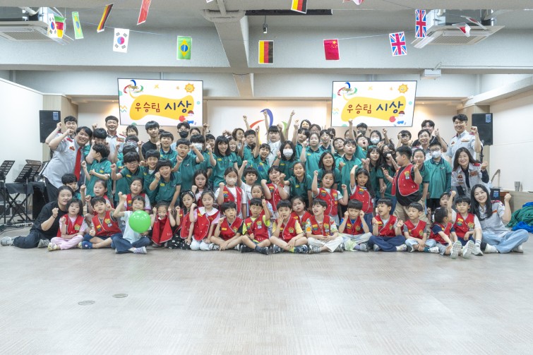 YTo1ODp7czo4OiJGaWxlTmFtZSI7czo0MDoiMzZjNzJlNzMtYmVkNS00Nzc0LWJhYmUtMGQ3Yjk0OWEwN2YyLmpwZyI7czoxMjoiRmlsZURhdGVUaW1lIjtpOjE3NTA0ODMyMzI7czo4OiJGaWxlU2l6ZSI7aToxNjI5NTA2O3M6ODoiRmlsZVR5cGUiO2k6MjtzOjg6Ik1pbWVUeXBlIjtzOjEwOiJpbWFnZS9qcGVnIjtzOjEzOiJTZWN0aW9uc0ZvdW5kIjtzOjMwOiJBTllfVEFHLCBJRkQwLCBUSFVNQk5BSUwsIEVYSUYiO3M6ODoiQ09NUFVURUQiO2E6OTp7czo0OiJodG1sIjtzOjI2OiJ3aWR0aD0iMTY1MyIgaGVpZ2h0PSIxMTAyIiI7czo2OiJIZWlnaHQiO2k6MTEwMjtzOjU6IldpZHRoIjtpOjE2NTM7czo3OiJJc0NvbG9yIjtpOjE7czoxNzoiQnl0ZU9yZGVyTW90b3JvbGEiO2k6MDtzOjE1OiJBcGVydHVyZUZOdW1iZXIiO3M6NToiZi81LjYiO3M6OToiQ29weXJpZ2h0IjtzOjQ6IllBQkMiO3M6MTg6IlRodW1ibmFpbC5GaWxlVHlwZSI7aToyO3M6MTg6IlRodW1ibmFpbC5NaW1lVHlwZSI7czoxMDoiaW1hZ2UvanBlZyI7fXM6NDoiTWFrZSI7czo0OiJTT05ZIjtzOjU6Ik1vZGVsIjtzOjg6IklMQ0UtN000IjtzOjExOiJYUmVzb2x1dGlvbiI7czo1OiIyNDAvMSI7czoxMToiWVJlc29sdXRpb24iO3M6NToiMjQwLzEiO3M6MTQ6IlJlc29sdXRpb25Vbml0IjtpOjI7czo4OiJTb2Z0d2FyZSI7czo1MjoiQWRvYmUgUGhvdG9zaG9wIExpZ2h0cm9vbSBDbGFzc2ljIDE0LjMuMSAoTWFjaW50b3NoKSI7czo4OiJEYXRlVGltZSI7czoxOToiMjAyNTowNjoyMSAxNDoxNDo0MCI7czo2OiJBcnRpc3QiO3M6NzoiWUFCQ19TRyI7czo5OiJDb3B5cmlnaHQiO3M6NDoiWUFCQyI7czoxNjoiRXhpZl9JRkRfUG9pbnRlciI7aToyNTQ7czo5OiJUSFVNQk5BSUwiO2E6Njp7czoxMToiQ29tcHJlc3Npb24iO2k6NjtzOjExOiJYUmVzb2x1dGlvbiI7czo0OiI3Mi8xIjtzOjExOiJZUmVzb2x1dGlvbiI7czo0OiI3Mi8xIjtzOjE0OiJSZXNvbHV0aW9uVW5pdCI7aToyO3M6MjE6IkpQRUdJbnRlcmNoYW5nZUZvcm1hdCI7aToxMDQwO3M6Mjc6IkpQRUdJbnRlcmNoYW5nZUZvcm1hdExlbmd0aCI7aToxOTE0Njt9czoxMjoiRXhwb3N1cmVUaW1lIjtzOjU6IjEvMTAwIjtzOjc6IkZOdW1iZXIiO3M6NToiNTYvMTAiO3M6MTU6IkV4cG9zdXJlUHJvZ3JhbSI7aToxO3M6MTU6IklTT1NwZWVkUmF0aW5ncyI7aToxNjAwO3M6MTk6IlVuZGVmaW5lZFRhZzoweDg4MzAiO2k6MjtzOjE5OiJVbmRlZmluZWRUYWc6MHg4ODMyIjtpOjE2MDA7czoxMToiRXhpZlZlcnNpb24iO3M6NDoiMDIzMiI7czoxNjoiRGF0ZVRpbWVPcmlnaW5hbCI7czoxOToiMjAyNTowNjoyMSAxMTo0ODowNyI7czoxNzoiRGF0ZVRpbWVEaWdpdGl6ZWQiO3M6MTk6IjIwMjU6MDY6MjEgMTE6NDg6MDciO3M6MTk6IlVuZGVmaW5lZFRhZzoweDkwMTAiO3M6NjoiKzA5OjAwIjtzOjE5OiJVbmRlZmluZWRUYWc6MHg5MDExIjtzOjY6IiswOTowMCI7czoxOToiVW5kZWZpbmVkVGFnOjB4OTAxMiI7czo2OiIrMDk6MDAiO3M6MTc6IlNodXR0ZXJTcGVlZFZhbHVlIjtzOjE1OiI2NjQzODU2LzEwMDAwMDAiO3M6MTM6IkFwZXJ0dXJlVmFsdWUiO3M6MTU6IjQ5NzA4NTQvMTAwMDAwMCI7czoxNToiQnJpZ2h0bmVzc1ZhbHVlIjtzOjk6Ijc0MjQvMjU2MCI7czoxNzoiRXhwb3N1cmVCaWFzVmFsdWUiO3M6NDoiMC8xMCI7czoxNjoiTWF4QXBlcnR1cmVWYWx1ZSI7czo3OiI3NjAvMjU2IjtzOjEyOiJNZXRlcmluZ01vZGUiO2k6NTtzOjExOiJMaWdodFNvdXJjZSI7aTowO3M6NToiRmxhc2giO2k6MTM7czoxMToiRm9jYWxMZW5ndGgiO3M6NjoiMzEwLzEwIjtzOjE4OiJTdWJTZWNUaW1lT3JpZ2luYWwiO3M6MzoiNzQ5IjtzOjE5OiJTdWJTZWNUaW1lRGlnaXRpemVkIjtzOjM6Ijc0OSI7czoxMDoiQ29sb3JTcGFjZSI7aTo2NTUzNTtzOjIxOiJGb2NhbFBsYW5lWFJlc29sdXRpb24iO3M6MTQ6IjY0NDQ5MzM5LzMyNzY4IjtzOjIxOiJGb2NhbFBsYW5lWVJlc29sdXRpb24iO3M6MTQ6IjY0NDQ5MzM5LzMyNzY4IjtzOjI0OiJGb2NhbFBsYW5lUmVzb2x1dGlvblVuaXQiO2k6MztzOjEwOiJGaWxlU291cmNlIjtzOjE6IgMiO3M6OToiU2NlbmVUeXBlIjtzOjE6IgEiO3M6MTQ6IkN1c3RvbVJlbmRlcmVkIjtpOjA7czoxMjoiRXhwb3N1cmVNb2RlIjtpOjE7czoxMjoiV2hpdGVCYWxhbmNlIjtpOjE7czoxNjoiRGlnaXRhbFpvb21SYXRpbyI7czo1OiIxNi8xNiI7czoyMToiRm9jYWxMZW5ndGhJbjM1bW1GaWxtIjtpOjMxO3M6MTY6IlNjZW5lQ2FwdHVyZVR5cGUiO2k6MDtzOjg6IkNvbnRyYXN0IjtpOjA7czoxMDoiU2F0dXJhdGlvbiI7aTowO3M6OToiU2hhcnBuZXNzIjtpOjA7czoxOToiVW5kZWZpbmVkVGFnOjB4QTQzMiI7YTo0OntpOjA7czo2OiIyNDAvMTAiO2k6MTtzOjY6IjcwMC8xMCI7aToyO3M6NToiMjgvMTAiO2k6MztzOjU6IjI4LzEwIjt9czoxOToiVW5kZWZpbmVkVGFnOjB4QTQzNCI7czoyMToiRkUgMjQtNzBtbSBGMi44IEdNIElJIjt9