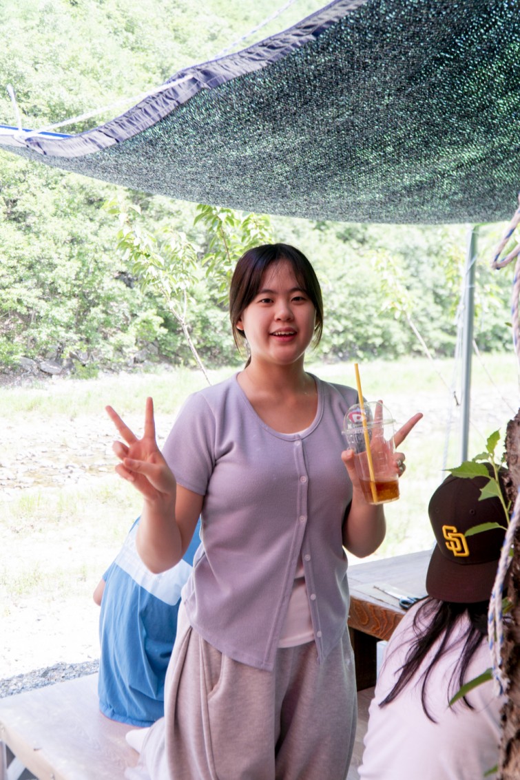 YTo1NDp7czo4OiJGaWxlTmFtZSI7czo0MDoiMzg4YzBiMjEtNWQzNS00NmQ3LTlmNTYtNDM1N2M0NTRkODMzLmpwZyI7czoxMjoiRmlsZURhdGVUaW1lIjtpOjE3NTM3NjYwODM7czo4OiJGaWxlU2l6ZSI7aToxNDgwNTU1O3M6ODoiRmlsZVR5cGUiO2k6MjtzOjg6Ik1pbWVUeXBlIjtzOjEwOiJpbWFnZS9qcGVnIjtzOjEzOiJTZWN0aW9uc0ZvdW5kIjtzOjMwOiJBTllfVEFHLCBJRkQwLCBUSFVNQk5BSUwsIEVYSUYiO3M6ODoiQ09NUFVURUQiO2E6ODp7czo0OiJodG1sIjtzOjI2OiJ3aWR0aD0iMTAwMCIgaGVpZ2h0PSIxNTAwIiI7czo2OiJIZWlnaHQiO2k6MTUwMDtzOjU6IldpZHRoIjtpOjEwMDA7czo3OiJJc0NvbG9yIjtpOjE7czoxNzoiQnl0ZU9yZGVyTW90b3JvbGEiO2k6MDtzOjE1OiJBcGVydHVyZUZOdW1iZXIiO3M6NToiZi80LjAiO3M6MTg6IlRodW1ibmFpbC5GaWxlVHlwZSI7aToyO3M6MTg6IlRodW1ibmFpbC5NaW1lVHlwZSI7czoxMDoiaW1hZ2UvanBlZyI7fXM6NDoiTWFrZSI7czo0OiJTT05ZIjtzOjU6Ik1vZGVsIjtzOjk6IklMQ0UtNjUwMCI7czoxMToiWFJlc29sdXRpb24iO3M6NToiMjQwLzEiO3M6MTE6IllSZXNvbHV0aW9uIjtzOjU6IjI0MC8xIjtzOjE0OiJSZXNvbHV0aW9uVW5pdCI7aToyO3M6ODoiU29mdHdhcmUiO3M6NTA6IkFkb2JlIFBob3Rvc2hvcCBMaWdodHJvb20gQ2xhc3NpYyAxNC40IChNYWNpbnRvc2gpIjtzOjg6IkRhdGVUaW1lIjtzOjE5OiIyMDI1OjA3OjI5IDE0OjE0OjIwIjtzOjE2OiJFeGlmX0lGRF9Qb2ludGVyIjtpOjIxNDtzOjk6IlRIVU1CTkFJTCI7YTo2OntzOjExOiJDb21wcmVzc2lvbiI7aTo2O3M6MTE6IlhSZXNvbHV0aW9uIjtzOjQ6IjcyLzEiO3M6MTE6IllSZXNvbHV0aW9uIjtzOjQ6IjcyLzEiO3M6MTQ6IlJlc29sdXRpb25Vbml0IjtpOjI7czoyMToiSlBFR0ludGVyY2hhbmdlRm9ybWF0IjtpOjk3ODtzOjI3OiJKUEVHSW50ZXJjaGFuZ2VGb3JtYXRMZW5ndGgiO2k6MTkwNzc7fXM6MTI6IkV4cG9zdXJlVGltZSI7czo1OiIxLzMyMCI7czo3OiJGTnVtYmVyIjtzOjM6IjQvMSI7czoxNToiRXhwb3N1cmVQcm9ncmFtIjtpOjQ7czoxNToiSVNPU3BlZWRSYXRpbmdzIjtpOjEyNTtzOjE5OiJVbmRlZmluZWRUYWc6MHg4ODMwIjtpOjI7czoxOToiVW5kZWZpbmVkVGFnOjB4ODgzMiI7aToxMjU7czoxMToiRXhpZlZlcnNpb24iO3M6NDoiMDIzMSI7czoxNjoiRGF0ZVRpbWVPcmlnaW5hbCI7czoxOToiMjAyNTowNzoyNiAxMjoxNDoxNiI7czoxNzoiRGF0ZVRpbWVEaWdpdGl6ZWQiO3M6MTk6IjIwMjU6MDc6MjYgMTI6MTQ6MTYiO3M6MTk6IlVuZGVmaW5lZFRhZzoweDkwMTAiO3M6NjoiKzA5OjAwIjtzOjE5OiJVbmRlZmluZWRUYWc6MHg5MDExIjtzOjY6IisxMDowMCI7czoxOToiVW5kZWZpbmVkVGFnOjB4OTAxMiI7czo2OiIrMTA6MDAiO3M6MTc6IlNodXR0ZXJTcGVlZFZhbHVlIjtzOjE1OiI4MzIxOTI4LzEwMDAwMDAiO3M6MTM6IkFwZXJ0dXJlVmFsdWUiO3M6MzoiNC8xIjtzOjE1OiJCcmlnaHRuZXNzVmFsdWUiO3M6MTA6IjE4NzM0LzI1NjAiO3M6MTc6IkV4cG9zdXJlQmlhc1ZhbHVlIjtzOjQ6IjAvMTAiO3M6MTY6Ik1heEFwZXJ0dXJlVmFsdWUiO3M6ODoiMTAyNC8yNTYiO3M6MTI6Ik1ldGVyaW5nTW9kZSI7aTo1O3M6MTE6IkxpZ2h0U291cmNlIjtpOjA7czo1OiJGbGFzaCI7aToxNjtzOjExOiJGb2NhbExlbmd0aCI7czo2OiIyNDAvMTAiO3M6MTA6IkNvbG9yU3BhY2UiO2k6NjU1MzU7czoyMToiRm9jYWxQbGFuZVhSZXNvbHV0aW9uIjtzOjE0OiI4MzY2Mjk3OS8zMjc2OCI7czoyMToiRm9jYWxQbGFuZVlSZXNvbHV0aW9uIjtzOjE0OiI4MzY2Mjk3OS8zMjc2OCI7czoyNDoiRm9jYWxQbGFuZVJlc29sdXRpb25Vbml0IjtpOjM7czoxMDoiRmlsZVNvdXJjZSI7czoxOiIDIjtzOjk6IlNjZW5lVHlwZSI7czoxOiIBIjtzOjE0OiJDdXN0b21SZW5kZXJlZCI7aTowO3M6MTI6IkV4cG9zdXJlTW9kZSI7aTowO3M6MTI6IldoaXRlQmFsYW5jZSI7aTowO3M6MTY6IkRpZ2l0YWxab29tUmF0aW8iO3M6NToiMTYvMTYiO3M6MjE6IkZvY2FsTGVuZ3RoSW4zNW1tRmlsbSI7aTozNjtzOjE2OiJTY2VuZUNhcHR1cmVUeXBlIjtpOjA7czo4OiJDb250cmFzdCI7aTowO3M6MTA6IlNhdHVyYXRpb24iO2k6MDtzOjk6IlNoYXJwbmVzcyI7aTowO3M6MTk6IlVuZGVmaW5lZFRhZzoweEE0MzIiO2E6NDp7aTowO3M6NjoiMTgwLzEwIjtpOjE7czo3OiIxMDUwLzEwIjtpOjI7czo1OiI0MC8xMCI7aTozO3M6NToiNDAvMTAiO31zOjE5OiJVbmRlZmluZWRUYWc6MHhBNDM0IjtzOjIyOiJFIFBaIDE4LTEwNW1tIEY0IEcgT1NTIjt9