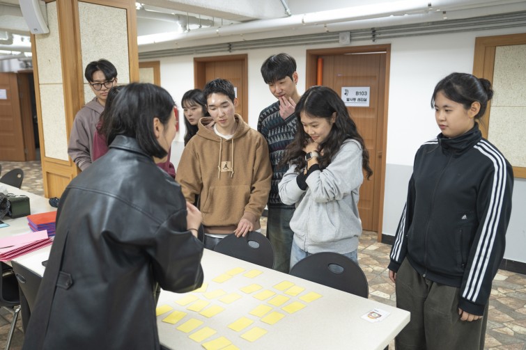 YTo1ODp7czo4OiJGaWxlTmFtZSI7czo0MDoiM2E2ZTk3M2MtNjgyYy00NTdiLTlmMGEtOTMyMzlhYmU4ZDYzLmpwZyI7czoxMjoiRmlsZURhdGVUaW1lIjtpOjE3NDIyNTkyNDQ7czo4OiJGaWxlU2l6ZSI7aToxMjkwNDUzO3M6ODoiRmlsZVR5cGUiO2k6MjtzOjg6Ik1pbWVUeXBlIjtzOjEwOiJpbWFnZS9qcGVnIjtzOjEzOiJTZWN0aW9uc0ZvdW5kIjtzOjMwOiJBTllfVEFHLCBJRkQwLCBUSFVNQk5BSUwsIEVYSUYiO3M6ODoiQ09NUFVURUQiO2E6OTp7czo0OiJodG1sIjtzOjI2OiJ3aWR0aD0iMTczMiIgaGVpZ2h0PSIxMTU1IiI7czo2OiJIZWlnaHQiO2k6MTE1NTtzOjU6IldpZHRoIjtpOjE3MzI7czo3OiJJc0NvbG9yIjtpOjE7czoxNzoiQnl0ZU9yZGVyTW90b3JvbGEiO2k6MDtzOjE1OiJBcGVydHVyZUZOdW1iZXIiO3M6NToiZi8yLjgiO3M6OToiQ29weXJpZ2h0IjtzOjQ6IllBQkMiO3M6MTg6IlRodW1ibmFpbC5GaWxlVHlwZSI7aToyO3M6MTg6IlRodW1ibmFpbC5NaW1lVHlwZSI7czoxMDoiaW1hZ2UvanBlZyI7fXM6NDoiTWFrZSI7czo0OiJTT05ZIjtzOjU6Ik1vZGVsIjtzOjg6IklMQ0UtN000IjtzOjExOiJYUmVzb2x1dGlvbiI7czo1OiIyNDAvMSI7czoxMToiWVJlc29sdXRpb24iO3M6NToiMjQwLzEiO3M6MTQ6IlJlc29sdXRpb25Vbml0IjtpOjI7czo4OiJTb2Z0d2FyZSI7czo1MDoiQWRvYmUgUGhvdG9zaG9wIExpZ2h0cm9vbSBDbGFzc2ljIDE0LjIgKE1hY2ludG9zaCkiO3M6ODoiRGF0ZVRpbWUiO3M6MTk6IjIwMjU6MDM6MTggMDk6NTI6NDIiO3M6NjoiQXJ0aXN0IjtzOjc6IllBQkNfU0ciO3M6OToiQ29weXJpZ2h0IjtzOjQ6IllBQkMiO3M6MTY6IkV4aWZfSUZEX1BvaW50ZXIiO2k6MjUyO3M6OToiVEhVTUJOQUlMIjthOjY6e3M6MTE6IkNvbXByZXNzaW9uIjtpOjY7czoxMToiWFJlc29sdXRpb24iO3M6NDoiNzIvMSI7czoxMToiWVJlc29sdXRpb24iO3M6NDoiNzIvMSI7czoxNDoiUmVzb2x1dGlvblVuaXQiO2k6MjtzOjIxOiJKUEVHSW50ZXJjaGFuZ2VGb3JtYXQiO2k6MTAzODtzOjI3OiJKUEVHSW50ZXJjaGFuZ2VGb3JtYXRMZW5ndGgiO2k6MTY0NTk7fXM6MTI6IkV4cG9zdXJlVGltZSI7czo1OiIxLzEwMCI7czo3OiJGTnVtYmVyIjtzOjU6IjI4LzEwIjtzOjE1OiJFeHBvc3VyZVByb2dyYW0iO2k6MTtzOjE1OiJJU09TcGVlZFJhdGluZ3MiO2k6NDAwO3M6MTk6IlVuZGVmaW5lZFRhZzoweDg4MzAiO2k6MjtzOjE5OiJVbmRlZmluZWRUYWc6MHg4ODMyIjtpOjQwMDtzOjExOiJFeGlmVmVyc2lvbiI7czo0OiIwMjMyIjtzOjE2OiJEYXRlVGltZU9yaWdpbmFsIjtzOjE5OiIyMDI1OjAzOjE2IDE2OjA3OjE3IjtzOjE3OiJEYXRlVGltZURpZ2l0aXplZCI7czoxOToiMjAyNTowMzoxNiAxNjowNzoxNyI7czoxOToiVW5kZWZpbmVkVGFnOjB4OTAxMCI7czo2OiIrMDk6MDAiO3M6MTk6IlVuZGVmaW5lZFRhZzoweDkwMTEiO3M6NjoiKzA5OjAwIjtzOjE5OiJVbmRlZmluZWRUYWc6MHg5MDEyIjtzOjY6IiswOTowMCI7czoxNzoiU2h1dHRlclNwZWVkVmFsdWUiO3M6MTU6IjY2NDM4NTYvMTAwMDAwMCI7czoxMzoiQXBlcnR1cmVWYWx1ZSI7czoxNToiMjk3MDg1NC8xMDAwMDAwIjtzOjE1OiJCcmlnaHRuZXNzVmFsdWUiO3M6OToiNjExNC8yNTYwIjtzOjE3OiJFeHBvc3VyZUJpYXNWYWx1ZSI7czo0OiIwLzEwIjtzOjE2OiJNYXhBcGVydHVyZVZhbHVlIjtzOjc6Ijc2MC8yNTYiO3M6MTI6Ik1ldGVyaW5nTW9kZSI7aTo1O3M6MTE6IkxpZ2h0U291cmNlIjtpOjA7czo1OiJGbGFzaCI7aToxMztzOjExOiJGb2NhbExlbmd0aCI7czo2OiIzMDAvMTAiO3M6MTg6IlN1YlNlY1RpbWVPcmlnaW5hbCI7czozOiI4ODAiO3M6MTk6IlN1YlNlY1RpbWVEaWdpdGl6ZWQiO3M6MzoiODgwIjtzOjEwOiJDb2xvclNwYWNlIjtpOjY1NTM1O3M6MjE6IkZvY2FsUGxhbmVYUmVzb2x1dGlvbiI7czoxNDoiNjQ0NDkzMzkvMzI3NjgiO3M6MjE6IkZvY2FsUGxhbmVZUmVzb2x1dGlvbiI7czoxNDoiNjQ0NDkzMzkvMzI3NjgiO3M6MjQ6IkZvY2FsUGxhbmVSZXNvbHV0aW9uVW5pdCI7aTozO3M6MTA6IkZpbGVTb3VyY2UiO3M6MToiAyI7czo5OiJTY2VuZVR5cGUiO3M6MToiASI7czoxNDoiQ3VzdG9tUmVuZGVyZWQiO2k6MDtzOjEyOiJFeHBvc3VyZU1vZGUiO2k6MTtzOjEyOiJXaGl0ZUJhbGFuY2UiO2k6MDtzOjE2OiJEaWdpdGFsWm9vbVJhdGlvIjtzOjU6IjE2LzE2IjtzOjIxOiJGb2NhbExlbmd0aEluMzVtbUZpbG0iO2k6MzA7czoxNjoiU2NlbmVDYXB0dXJlVHlwZSI7aTowO3M6ODoiQ29udHJhc3QiO2k6MDtzOjEwOiJTYXR1cmF0aW9uIjtpOjA7czo5OiJTaGFycG5lc3MiO2k6MDtzOjE5OiJVbmRlZmluZWRUYWc6MHhBNDMyIjthOjQ6e2k6MDtzOjY6IjI0MC8xMCI7aToxO3M6NjoiNzAwLzEwIjtpOjI7czo1OiIyOC8xMCI7aTozO3M6NToiMjgvMTAiO31zOjE5OiJVbmRlZmluZWRUYWc6MHhBNDM0IjtzOjIxOiJGRSAyNC03MG1tIEYyLjggR00gSUkiO30=