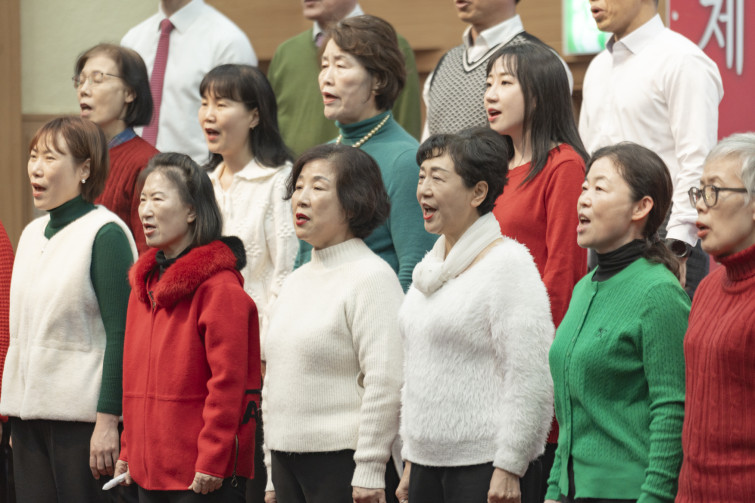 YTo1ODp7czo4OiJGaWxlTmFtZSI7czo0MDoiM2QxYTBkOTctMmZhYi00M2MyLWE1Y2QtMDE0NzJhOGE2MGRlLmpwZyI7czoxMjoiRmlsZURhdGVUaW1lIjtpOjE3NjY0NjQxODk7czo4OiJGaWxlU2l6ZSI7aToxMzM1ODEzO3M6ODoiRmlsZVR5cGUiO2k6MjtzOjg6Ik1pbWVUeXBlIjtzOjEwOiJpbWFnZS9qcGVnIjtzOjEzOiJTZWN0aW9uc0ZvdW5kIjtzOjMwOiJBTllfVEFHLCBJRkQwLCBUSFVNQk5BSUwsIEVYSUYiO3M6ODoiQ09NUFVURUQiO2E6OTp7czo0OiJodG1sIjtzOjI2OiJ3aWR0aD0iMTc1MiIgaGVpZ2h0PSIxMTY4IiI7czo2OiJIZWlnaHQiO2k6MTE2ODtzOjU6IldpZHRoIjtpOjE3NTI7czo3OiJJc0NvbG9yIjtpOjE7czoxNzoiQnl0ZU9yZGVyTW90b3JvbGEiO2k6MDtzOjE1OiJBcGVydHVyZUZOdW1iZXIiO3M6NToiZi80LjAiO3M6OToiQ29weXJpZ2h0IjtzOjQ6IllBQkMiO3M6MTg6IlRodW1ibmFpbC5GaWxlVHlwZSI7aToyO3M6MTg6IlRodW1ibmFpbC5NaW1lVHlwZSI7czoxMDoiaW1hZ2UvanBlZyI7fXM6NDoiTWFrZSI7czo0OiJTT05ZIjtzOjU6Ik1vZGVsIjtzOjg6IklMQ0UtN000IjtzOjExOiJYUmVzb2x1dGlvbiI7czo1OiIyNDAvMSI7czoxMToiWVJlc29sdXRpb24iO3M6NToiMjQwLzEiO3M6MTQ6IlJlc29sdXRpb25Vbml0IjtpOjI7czo4OiJTb2Z0d2FyZSI7czo1MDoiQWRvYmUgUGhvdG9zaG9wIExpZ2h0cm9vbSBDbGFzc2ljIDE1LjEgKE1hY2ludG9zaCkiO3M6ODoiRGF0ZVRpbWUiO3M6MTk6IjIwMjU6MTI6MjMgMTI6MDI6MDkiO3M6NjoiQXJ0aXN0IjtzOjc6IllBQkNfU0ciO3M6OToiQ29weXJpZ2h0IjtzOjQ6IllBQkMiO3M6MTY6IkV4aWZfSUZEX1BvaW50ZXIiO2k6MjUyO3M6OToiVEhVTUJOQUlMIjthOjY6e3M6MTE6IkNvbXByZXNzaW9uIjtpOjY7czoxMToiWFJlc29sdXRpb24iO3M6NDoiNzIvMSI7czoxMToiWVJlc29sdXRpb24iO3M6NDoiNzIvMSI7czoxNDoiUmVzb2x1dGlvblVuaXQiO2k6MjtzOjIxOiJKUEVHSW50ZXJjaGFuZ2VGb3JtYXQiO2k6MTAzODtzOjI3OiJKUEVHSW50ZXJjaGFuZ2VGb3JtYXRMZW5ndGgiO2k6MTc2MTM7fXM6MTI6IkV4cG9zdXJlVGltZSI7czo0OiIxLzgwIjtzOjc6IkZOdW1iZXIiO3M6MzoiNC8xIjtzOjE1OiJFeHBvc3VyZVByb2dyYW0iO2k6MTtzOjE1OiJJU09TcGVlZFJhdGluZ3MiO2k6NTAwO3M6MTk6IlVuZGVmaW5lZFRhZzoweDg4MzAiO2k6MjtzOjE5OiJVbmRlZmluZWRUYWc6MHg4ODMyIjtpOjUwMDtzOjExOiJFeGlmVmVyc2lvbiI7czo0OiIwMjMyIjtzOjE2OiJEYXRlVGltZU9yaWdpbmFsIjtzOjE5OiIyMDI1OjEyOjIxIDE0OjI5OjQyIjtzOjE3OiJEYXRlVGltZURpZ2l0aXplZCI7czoxOToiMjAyNToxMjoyMSAxNDoyOTo0MiI7czoxOToiVW5kZWZpbmVkVGFnOjB4OTAxMCI7czo2OiIrMDk6MDAiO3M6MTk6IlVuZGVmaW5lZFRhZzoweDkwMTEiO3M6NjoiKzA5OjAwIjtzOjE5OiJVbmRlZmluZWRUYWc6MHg5MDEyIjtzOjY6IiswOTowMCI7czoxNzoiU2h1dHRlclNwZWVkVmFsdWUiO3M6MTU6IjYzMjE5MjgvMTAwMDAwMCI7czoxMzoiQXBlcnR1cmVWYWx1ZSI7czozOiI0LzEiO3M6MTU6IkJyaWdodG5lc3NWYWx1ZSI7czo5OiI1NTI0LzI1NjAiO3M6MTc6IkV4cG9zdXJlQmlhc1ZhbHVlIjtzOjQ6IjAvMTAiO3M6MTY6Ik1heEFwZXJ0dXJlVmFsdWUiO3M6ODoiMTAyNC8yNTYiO3M6MTI6Ik1ldGVyaW5nTW9kZSI7aTo1O3M6MTE6IkxpZ2h0U291cmNlIjtpOjA7czo1OiJGbGFzaCI7aToxNjtzOjExOiJGb2NhbExlbmd0aCI7czo3OiIyMDAwLzEwIjtzOjE4OiJTdWJTZWNUaW1lT3JpZ2luYWwiO3M6MzoiMTY3IjtzOjE5OiJTdWJTZWNUaW1lRGlnaXRpemVkIjtzOjM6IjE2NyI7czoxMDoiQ29sb3JTcGFjZSI7aTo2NTUzNTtzOjIxOiJGb2NhbFBsYW5lWFJlc29sdXRpb24iO3M6MTQ6IjY0NDQ5MzM5LzMyNzY4IjtzOjIxOiJGb2NhbFBsYW5lWVJlc29sdXRpb24iO3M6MTQ6IjY0NDQ5MzM5LzMyNzY4IjtzOjI0OiJGb2NhbFBsYW5lUmVzb2x1dGlvblVuaXQiO2k6MztzOjEwOiJGaWxlU291cmNlIjtzOjE6IgMiO3M6OToiU2NlbmVUeXBlIjtzOjE6IgEiO3M6MTQ6IkN1c3RvbVJlbmRlcmVkIjtpOjA7czoxMjoiRXhwb3N1cmVNb2RlIjtpOjE7czoxMjoiV2hpdGVCYWxhbmNlIjtpOjA7czoxNjoiRGlnaXRhbFpvb21SYXRpbyI7czo1OiIxNi8xNiI7czoyMToiRm9jYWxMZW5ndGhJbjM1bW1GaWxtIjtpOjIwMDtzOjE2OiJTY2VuZUNhcHR1cmVUeXBlIjtpOjA7czo4OiJDb250cmFzdCI7aTowO3M6MTA6IlNhdHVyYXRpb24iO2k6MDtzOjk6IlNoYXJwbmVzcyI7aTowO3M6MTk6IlVuZGVmaW5lZFRhZzoweEE0MzIiO2E6NDp7aTowO3M6NjoiNzAwLzEwIjtpOjE7czo3OiIyMDAwLzEwIjtpOjI7czo1OiI0MC8xMCI7aTozO3M6NToiNDAvMTAiO31zOjE5OiJVbmRlZmluZWRUYWc6MHhBNDM0IjtzOjIwOiJGRSA3MC0yMDBtbSBGNCBHIE9TUyI7fQ==