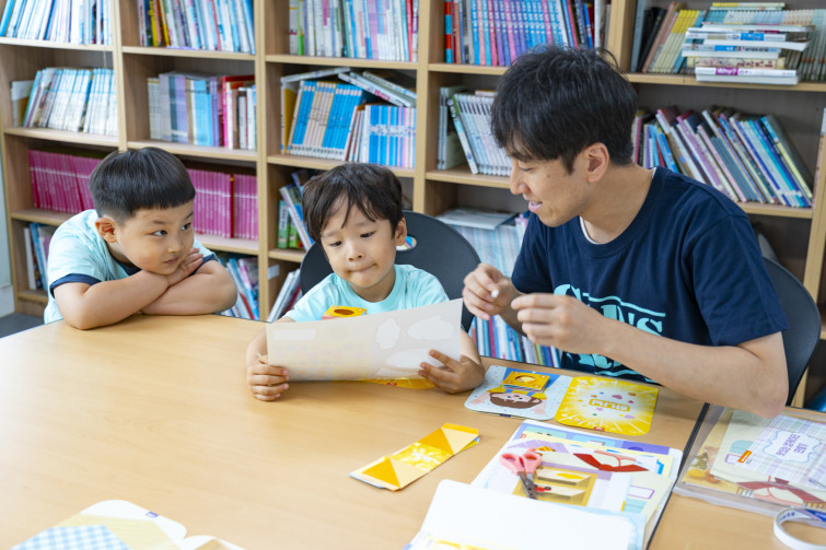 YTo1ODp7czo4OiJGaWxlTmFtZSI7czo0MDoiM2UyODIzZTMtNzJhYy00ZmFmLWE5MjMtN2I1ZDdiZjk2MDMyLmpwZyI7czoxMjoiRmlsZURhdGVUaW1lIjtpOjE3NTI1NDMxOTM7czo4OiJGaWxlU2l6ZSI7aToxMzc1NTQzO3M6ODoiRmlsZVR5cGUiO2k6MjtzOjg6Ik1pbWVUeXBlIjtzOjEwOiJpbWFnZS9qcGVnIjtzOjEzOiJTZWN0aW9uc0ZvdW5kIjtzOjMwOiJBTllfVEFHLCBJRkQwLCBUSFVNQk5BSUwsIEVYSUYiO3M6ODoiQ09NUFVURUQiO2E6OTp7czo0OiJodG1sIjtzOjI2OiJ3aWR0aD0iMTc1MiIgaGVpZ2h0PSIxMTY4IiI7czo2OiJIZWlnaHQiO2k6MTE2ODtzOjU6IldpZHRoIjtpOjE3NTI7czo3OiJJc0NvbG9yIjtpOjE7czoxNzoiQnl0ZU9yZGVyTW90b3JvbGEiO2k6MDtzOjE1OiJBcGVydHVyZUZOdW1iZXIiO3M6NToiZi80LjAiO3M6OToiQ29weXJpZ2h0IjtzOjQ6IllBQkMiO3M6MTg6IlRodW1ibmFpbC5GaWxlVHlwZSI7aToyO3M6MTg6IlRodW1ibmFpbC5NaW1lVHlwZSI7czoxMDoiaW1hZ2UvanBlZyI7fXM6NDoiTWFrZSI7czo0OiJTT05ZIjtzOjU6Ik1vZGVsIjtzOjg6IklMQ0UtN000IjtzOjExOiJYUmVzb2x1dGlvbiI7czo1OiIyNDAvMSI7czoxMToiWVJlc29sdXRpb24iO3M6NToiMjQwLzEiO3M6MTQ6IlJlc29sdXRpb25Vbml0IjtpOjI7czo4OiJTb2Z0d2FyZSI7czo1MDoiQWRvYmUgUGhvdG9zaG9wIExpZ2h0cm9vbSBDbGFzc2ljIDE0LjQgKE1hY2ludG9zaCkiO3M6ODoiRGF0ZVRpbWUiO3M6MTk6IjIwMjU6MDc6MTUgMTA6Mjk6MTUiO3M6NjoiQXJ0aXN0IjtzOjc6IllBQkNfU0ciO3M6OToiQ29weXJpZ2h0IjtzOjQ6IllBQkMiO3M6MTY6IkV4aWZfSUZEX1BvaW50ZXIiO2k6MjUyO3M6OToiVEhVTUJOQUlMIjthOjY6e3M6MTE6IkNvbXByZXNzaW9uIjtpOjY7czoxMToiWFJlc29sdXRpb24iO3M6NDoiNzIvMSI7czoxMToiWVJlc29sdXRpb24iO3M6NDoiNzIvMSI7czoxNDoiUmVzb2x1dGlvblVuaXQiO2k6MjtzOjIxOiJKUEVHSW50ZXJjaGFuZ2VGb3JtYXQiO2k6MTAzODtzOjI3OiJKUEVHSW50ZXJjaGFuZ2VGb3JtYXRMZW5ndGgiO2k6MjExNTM7fXM6MTI6IkV4cG9zdXJlVGltZSI7czo0OiIxLzYwIjtzOjc6IkZOdW1iZXIiO3M6MzoiNC8xIjtzOjE1OiJFeHBvc3VyZVByb2dyYW0iO2k6MTtzOjE1OiJJU09TcGVlZFJhdGluZ3MiO2k6MzIwO3M6MTk6IlVuZGVmaW5lZFRhZzoweDg4MzAiO2k6MjtzOjE5OiJVbmRlZmluZWRUYWc6MHg4ODMyIjtpOjMyMDtzOjExOiJFeGlmVmVyc2lvbiI7czo0OiIwMjMyIjtzOjE2OiJEYXRlVGltZU9yaWdpbmFsIjtzOjE5OiIyMDI1OjA3OjEzIDEyOjIyOjI1IjtzOjE3OiJEYXRlVGltZURpZ2l0aXplZCI7czoxOToiMjAyNTowNzoxMyAxMjoyMjoyNSI7czoxOToiVW5kZWZpbmVkVGFnOjB4OTAxMCI7czo2OiIrMDk6MDAiO3M6MTk6IlVuZGVmaW5lZFRhZzoweDkwMTEiO3M6NjoiKzA5OjAwIjtzOjE5OiJVbmRlZmluZWRUYWc6MHg5MDEyIjtzOjY6IiswOTowMCI7czoxNzoiU2h1dHRlclNwZWVkVmFsdWUiO3M6MTU6IjU5MDY4OTEvMTAwMDAwMCI7czoxMzoiQXBlcnR1cmVWYWx1ZSI7czozOiI0LzEiO3M6MTU6IkJyaWdodG5lc3NWYWx1ZSI7czoxMDoiMTA3OTQvMjU2MCI7czoxNzoiRXhwb3N1cmVCaWFzVmFsdWUiO3M6NDoiMC8xMCI7czoxNjoiTWF4QXBlcnR1cmVWYWx1ZSI7czo4OiIxMDI0LzI1NiI7czoxMjoiTWV0ZXJpbmdNb2RlIjtpOjU7czoxMToiTGlnaHRTb3VyY2UiO2k6MDtzOjU6IkZsYXNoIjtpOjEzO3M6MTE6IkZvY2FsTGVuZ3RoIjtzOjY6IjQyMC8xMCI7czoxODoiU3ViU2VjVGltZU9yaWdpbmFsIjtzOjM6Ijg1MyI7czoxOToiU3ViU2VjVGltZURpZ2l0aXplZCI7czozOiI4NTMiO3M6MTA6IkNvbG9yU3BhY2UiO2k6NjU1MzU7czoyMToiRm9jYWxQbGFuZVhSZXNvbHV0aW9uIjtzOjE0OiI2NDQ0OTMzOS8zMjc2OCI7czoyMToiRm9jYWxQbGFuZVlSZXNvbHV0aW9uIjtzOjE0OiI2NDQ0OTMzOS8zMjc2OCI7czoyNDoiRm9jYWxQbGFuZVJlc29sdXRpb25Vbml0IjtpOjM7czoxMDoiRmlsZVNvdXJjZSI7czoxOiIDIjtzOjk6IlNjZW5lVHlwZSI7czoxOiIBIjtzOjE0OiJDdXN0b21SZW5kZXJlZCI7aTowO3M6MTI6IkV4cG9zdXJlTW9kZSI7aToxO3M6MTI6IldoaXRlQmFsYW5jZSI7aToxO3M6MTY6IkRpZ2l0YWxab29tUmF0aW8iO3M6NToiMTYvMTYiO3M6MjE6IkZvY2FsTGVuZ3RoSW4zNW1tRmlsbSI7aTo0MjtzOjE2OiJTY2VuZUNhcHR1cmVUeXBlIjtpOjA7czo4OiJDb250cmFzdCI7aTowO3M6MTA6IlNhdHVyYXRpb24iO2k6MDtzOjk6IlNoYXJwbmVzcyI7aTowO3M6MTk6IlVuZGVmaW5lZFRhZzoweEE0MzIiO2E6NDp7aTowO3M6NjoiMjQwLzEwIjtpOjE7czo3OiIxMDUwLzEwIjtpOjI7czo1OiI0MC8xMCI7aTozO3M6NToiNDAvMTAiO31zOjE5OiJVbmRlZmluZWRUYWc6MHhBNDM0IjtzOjIwOiJGRSAyNC0xMDVtbSBGNCBHIE9TUyI7fQ==