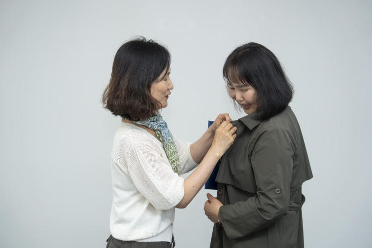 YTo1ODp7czo4OiJGaWxlTmFtZSI7czo0MDoiNDFkMTBmYjktZTAzMi00NmNiLWJjZWEtM2EyODM2MDYxM2RhLmpwZyI7czoxMjoiRmlsZURhdGVUaW1lIjtpOjE3NDkzNjkwODU7czo4OiJGaWxlU2l6ZSI7aToxMTE0MDIyO3M6ODoiRmlsZVR5cGUiO2k6MjtzOjg6Ik1pbWVUeXBlIjtzOjEwOiJpbWFnZS9qcGVnIjtzOjEzOiJTZWN0aW9uc0ZvdW5kIjtzOjMwOiJBTllfVEFHLCBJRkQwLCBUSFVNQk5BSUwsIEVYSUYiO3M6ODoiQ09NUFVURUQiO2E6OTp7czo0OiJodG1sIjtzOjI2OiJ3aWR0aD0iMTc1MiIgaGVpZ2h0PSIxMTY4IiI7czo2OiJIZWlnaHQiO2k6MTE2ODtzOjU6IldpZHRoIjtpOjE3NTI7czo3OiJJc0NvbG9yIjtpOjE7czoxNzoiQnl0ZU9yZGVyTW90b3JvbGEiO2k6MDtzOjE1OiJBcGVydHVyZUZOdW1iZXIiO3M6NToiZi8yLjgiO3M6OToiQ29weXJpZ2h0IjtzOjQ6IllBQkMiO3M6MTg6IlRodW1ibmFpbC5GaWxlVHlwZSI7aToyO3M6MTg6IlRodW1ibmFpbC5NaW1lVHlwZSI7czoxMDoiaW1hZ2UvanBlZyI7fXM6NDoiTWFrZSI7czo0OiJTT05ZIjtzOjU6Ik1vZGVsIjtzOjg6IklMQ0UtN000IjtzOjExOiJYUmVzb2x1dGlvbiI7czo1OiIyNDAvMSI7czoxMToiWVJlc29sdXRpb24iO3M6NToiMjQwLzEiO3M6MTQ6IlJlc29sdXRpb25Vbml0IjtpOjI7czo4OiJTb2Z0d2FyZSI7czo1MjoiQWRvYmUgUGhvdG9zaG9wIExpZ2h0cm9vbSBDbGFzc2ljIDE0LjMuMSAoTWFjaW50b3NoKSI7czo4OiJEYXRlVGltZSI7czoxOToiMjAyNTowNjowOCAxNjoyMzoxMSI7czo2OiJBcnRpc3QiO3M6NzoiWUFCQ19TRyI7czo5OiJDb3B5cmlnaHQiO3M6NDoiWUFCQyI7czoxNjoiRXhpZl9JRkRfUG9pbnRlciI7aToyNTQ7czo5OiJUSFVNQk5BSUwiO2E6Njp7czoxMToiQ29tcHJlc3Npb24iO2k6NjtzOjExOiJYUmVzb2x1dGlvbiI7czo0OiI3Mi8xIjtzOjExOiJZUmVzb2x1dGlvbiI7czo0OiI3Mi8xIjtzOjE0OiJSZXNvbHV0aW9uVW5pdCI7aToyO3M6MjE6IkpQRUdJbnRlcmNoYW5nZUZvcm1hdCI7aToxMDQwO3M6Mjc6IkpQRUdJbnRlcmNoYW5nZUZvcm1hdExlbmd0aCI7aTo3NjUxO31zOjEyOiJFeHBvc3VyZVRpbWUiO3M6NDoiMS84MCI7czo3OiJGTnVtYmVyIjtzOjU6IjI4LzEwIjtzOjE1OiJFeHBvc3VyZVByb2dyYW0iO2k6MTtzOjE1OiJJU09TcGVlZFJhdGluZ3MiO2k6MjAwO3M6MTk6IlVuZGVmaW5lZFRhZzoweDg4MzAiO2k6MjtzOjE5OiJVbmRlZmluZWRUYWc6MHg4ODMyIjtpOjIwMDtzOjExOiJFeGlmVmVyc2lvbiI7czo0OiIwMjMyIjtzOjE2OiJEYXRlVGltZU9yaWdpbmFsIjtzOjE5OiIyMDI1OjA2OjA0IDEyOjE4OjE1IjtzOjE3OiJEYXRlVGltZURpZ2l0aXplZCI7czoxOToiMjAyNTowNjowNCAxMjoxODoxNSI7czoxOToiVW5kZWZpbmVkVGFnOjB4OTAxMCI7czo2OiIrMDk6MDAiO3M6MTk6IlVuZGVmaW5lZFRhZzoweDkwMTEiO3M6NjoiKzA5OjAwIjtzOjE5OiJVbmRlZmluZWRUYWc6MHg5MDEyIjtzOjY6IiswOTowMCI7czoxNzoiU2h1dHRlclNwZWVkVmFsdWUiO3M6MTU6IjYzMjE5MjgvMTAwMDAwMCI7czoxMzoiQXBlcnR1cmVWYWx1ZSI7czoxNToiMjk3MDg1NC8xMDAwMDAwIjtzOjE1OiJCcmlnaHRuZXNzVmFsdWUiO3M6OToiODYzNC8yNTYwIjtzOjE3OiJFeHBvc3VyZUJpYXNWYWx1ZSI7czo0OiIwLzEwIjtzOjE2OiJNYXhBcGVydHVyZVZhbHVlIjtzOjc6Ijc2MC8yNTYiO3M6MTI6Ik1ldGVyaW5nTW9kZSI7aTo1O3M6MTE6IkxpZ2h0U291cmNlIjtpOjA7czo1OiJGbGFzaCI7aToxMztzOjExOiJGb2NhbExlbmd0aCI7czo2OiI0OTAvMTAiO3M6MTg6IlN1YlNlY1RpbWVPcmlnaW5hbCI7czozOiIyMzEiO3M6MTk6IlN1YlNlY1RpbWVEaWdpdGl6ZWQiO3M6MzoiMjMxIjtzOjEwOiJDb2xvclNwYWNlIjtpOjY1NTM1O3M6MjE6IkZvY2FsUGxhbmVYUmVzb2x1dGlvbiI7czoxNDoiNjQ0NDkzMzkvMzI3NjgiO3M6MjE6IkZvY2FsUGxhbmVZUmVzb2x1dGlvbiI7czoxNDoiNjQ0NDkzMzkvMzI3NjgiO3M6MjQ6IkZvY2FsUGxhbmVSZXNvbHV0aW9uVW5pdCI7aTozO3M6MTA6IkZpbGVTb3VyY2UiO3M6MToiAyI7czo5OiJTY2VuZVR5cGUiO3M6MToiASI7czoxNDoiQ3VzdG9tUmVuZGVyZWQiO2k6MDtzOjEyOiJFeHBvc3VyZU1vZGUiO2k6MTtzOjEyOiJXaGl0ZUJhbGFuY2UiO2k6MTtzOjE2OiJEaWdpdGFsWm9vbVJhdGlvIjtzOjU6IjE2LzE2IjtzOjIxOiJGb2NhbExlbmd0aEluMzVtbUZpbG0iO2k6NDk7czoxNjoiU2NlbmVDYXB0dXJlVHlwZSI7aTowO3M6ODoiQ29udHJhc3QiO2k6MDtzOjEwOiJTYXR1cmF0aW9uIjtpOjA7czo5OiJTaGFycG5lc3MiO2k6MDtzOjE5OiJVbmRlZmluZWRUYWc6MHhBNDMyIjthOjQ6e2k6MDtzOjY6IjI0MC8xMCI7aToxO3M6NjoiNzAwLzEwIjtpOjI7czo1OiIyOC8xMCI7aTozO3M6NToiMjgvMTAiO31zOjE5OiJVbmRlZmluZWRUYWc6MHhBNDM0IjtzOjIxOiJGRSAyNC03MG1tIEYyLjggR00gSUkiO30=