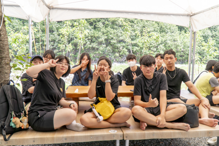 YTo1NDp7czo4OiJGaWxlTmFtZSI7czo0MDoiNDY2MmVkZjQtMTBlNy00MjFiLThkNzYtM2E3YzNkNGEwYmNlLmpwZyI7czoxMjoiRmlsZURhdGVUaW1lIjtpOjE3NTM3NjYwODE7czo4OiJGaWxlU2l6ZSI7aToxNDI3OTYzO3M6ODoiRmlsZVR5cGUiO2k6MjtzOjg6Ik1pbWVUeXBlIjtzOjEwOiJpbWFnZS9qcGVnIjtzOjEzOiJTZWN0aW9uc0ZvdW5kIjtzOjMwOiJBTllfVEFHLCBJRkQwLCBUSFVNQk5BSUwsIEVYSUYiO3M6ODoiQ09NUFVURUQiO2E6ODp7czo0OiJodG1sIjtzOjI2OiJ3aWR0aD0iMTUwMCIgaGVpZ2h0PSIxMDAwIiI7czo2OiJIZWlnaHQiO2k6MTAwMDtzOjU6IldpZHRoIjtpOjE1MDA7czo3OiJJc0NvbG9yIjtpOjE7czoxNzoiQnl0ZU9yZGVyTW90b3JvbGEiO2k6MDtzOjE1OiJBcGVydHVyZUZOdW1iZXIiO3M6NToiZi80LjAiO3M6MTg6IlRodW1ibmFpbC5GaWxlVHlwZSI7aToyO3M6MTg6IlRodW1ibmFpbC5NaW1lVHlwZSI7czoxMDoiaW1hZ2UvanBlZyI7fXM6NDoiTWFrZSI7czo0OiJTT05ZIjtzOjU6Ik1vZGVsIjtzOjk6IklMQ0UtNjUwMCI7czoxMToiWFJlc29sdXRpb24iO3M6NToiMjQwLzEiO3M6MTE6IllSZXNvbHV0aW9uIjtzOjU6IjI0MC8xIjtzOjE0OiJSZXNvbHV0aW9uVW5pdCI7aToyO3M6ODoiU29mdHdhcmUiO3M6NTA6IkFkb2JlIFBob3Rvc2hvcCBMaWdodHJvb20gQ2xhc3NpYyAxNC40IChNYWNpbnRvc2gpIjtzOjg6IkRhdGVUaW1lIjtzOjE5OiIyMDI1OjA3OjI5IDE0OjE0OjE2IjtzOjE2OiJFeGlmX0lGRF9Qb2ludGVyIjtpOjIxNDtzOjk6IlRIVU1CTkFJTCI7YTo2OntzOjExOiJDb21wcmVzc2lvbiI7aTo2O3M6MTE6IlhSZXNvbHV0aW9uIjtzOjQ6IjcyLzEiO3M6MTE6IllSZXNvbHV0aW9uIjtzOjQ6IjcyLzEiO3M6MTQ6IlJlc29sdXRpb25Vbml0IjtpOjI7czoyMToiSlBFR0ludGVyY2hhbmdlRm9ybWF0IjtpOjk3ODtzOjI3OiJKUEVHSW50ZXJjaGFuZ2VGb3JtYXRMZW5ndGgiO2k6MjE5NzQ7fXM6MTI6IkV4cG9zdXJlVGltZSI7czo1OiIxLzEwMCI7czo3OiJGTnVtYmVyIjtzOjM6IjQvMSI7czoxNToiRXhwb3N1cmVQcm9ncmFtIjtpOjE7czoxNToiSVNPU3BlZWRSYXRpbmdzIjtpOjEwMDtzOjE5OiJVbmRlZmluZWRUYWc6MHg4ODMwIjtpOjI7czoxOToiVW5kZWZpbmVkVGFnOjB4ODgzMiI7aToxMDA7czoxMToiRXhpZlZlcnNpb24iO3M6NDoiMDIzMSI7czoxNjoiRGF0ZVRpbWVPcmlnaW5hbCI7czoxOToiMjAyNTowNzoyNiAxMToyOTowMCI7czoxNzoiRGF0ZVRpbWVEaWdpdGl6ZWQiO3M6MTk6IjIwMjU6MDc6MjYgMTE6Mjk6MDAiO3M6MTk6IlVuZGVmaW5lZFRhZzoweDkwMTAiO3M6NjoiKzA5OjAwIjtzOjE5OiJVbmRlZmluZWRUYWc6MHg5MDExIjtzOjY6IisxMDowMCI7czoxOToiVW5kZWZpbmVkVGFnOjB4OTAxMiI7czo2OiIrMTA6MDAiO3M6MTc6IlNodXR0ZXJTcGVlZFZhbHVlIjtzOjE1OiI2NjQzODU2LzEwMDAwMDAiO3M6MTM6IkFwZXJ0dXJlVmFsdWUiO3M6MzoiNC8xIjtzOjE1OiJCcmlnaHRuZXNzVmFsdWUiO3M6MTA6IjE3NTk0LzI1NjAiO3M6MTc6IkV4cG9zdXJlQmlhc1ZhbHVlIjtzOjQ6IjAvMTAiO3M6MTY6Ik1heEFwZXJ0dXJlVmFsdWUiO3M6ODoiMTAyNC8yNTYiO3M6MTI6Ik1ldGVyaW5nTW9kZSI7aTo1O3M6MTE6IkxpZ2h0U291cmNlIjtpOjA7czo1OiJGbGFzaCI7aToxNjtzOjExOiJGb2NhbExlbmd0aCI7czo2OiIxODAvMTAiO3M6MTA6IkNvbG9yU3BhY2UiO2k6NjU1MzU7czoyMToiRm9jYWxQbGFuZVhSZXNvbHV0aW9uIjtzOjE0OiI4MzY2Mjk3OS8zMjc2OCI7czoyMToiRm9jYWxQbGFuZVlSZXNvbHV0aW9uIjtzOjE0OiI4MzY2Mjk3OS8zMjc2OCI7czoyNDoiRm9jYWxQbGFuZVJlc29sdXRpb25Vbml0IjtpOjM7czoxMDoiRmlsZVNvdXJjZSI7czoxOiIDIjtzOjk6IlNjZW5lVHlwZSI7czoxOiIBIjtzOjE0OiJDdXN0b21SZW5kZXJlZCI7aTowO3M6MTI6IkV4cG9zdXJlTW9kZSI7aToxO3M6MTI6IldoaXRlQmFsYW5jZSI7aTowO3M6MTY6IkRpZ2l0YWxab29tUmF0aW8iO3M6NToiMTYvMTYiO3M6MjE6IkZvY2FsTGVuZ3RoSW4zNW1tRmlsbSI7aToyNztzOjE2OiJTY2VuZUNhcHR1cmVUeXBlIjtpOjA7czo4OiJDb250cmFzdCI7aTowO3M6MTA6IlNhdHVyYXRpb24iO2k6MDtzOjk6IlNoYXJwbmVzcyI7aTowO3M6MTk6IlVuZGVmaW5lZFRhZzoweEE0MzIiO2E6NDp7aTowO3M6NjoiMTgwLzEwIjtpOjE7czo3OiIxMDUwLzEwIjtpOjI7czo1OiI0MC8xMCI7aTozO3M6NToiNDAvMTAiO31zOjE5OiJVbmRlZmluZWRUYWc6MHhBNDM0IjtzOjIyOiJFIFBaIDE4LTEwNW1tIEY0IEcgT1NTIjt9