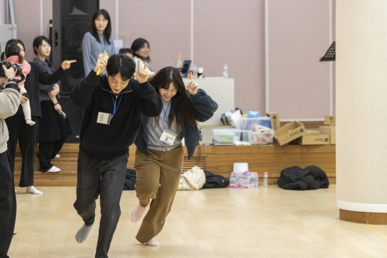 YTo1ODp7czo4OiJGaWxlTmFtZSI7czo0MDoiNDhiNjY2MDQtMGJlZC00N2MzLTlhMGUtM2EyOWYyMWY3NjRjLmpwZyI7czoxMjoiRmlsZURhdGVUaW1lIjtpOjE3Njg0NTg3ODE7czo4OiJGaWxlU2l6ZSI7aToxMTk4MzExO3M6ODoiRmlsZVR5cGUiO2k6MjtzOjg6Ik1pbWVUeXBlIjtzOjEwOiJpbWFnZS9qcGVnIjtzOjEzOiJTZWN0aW9uc0ZvdW5kIjtzOjMwOiJBTllfVEFHLCBJRkQwLCBUSFVNQk5BSUwsIEVYSUYiO3M6ODoiQ09NUFVURUQiO2E6OTp7czo0OiJodG1sIjtzOjI2OiJ3aWR0aD0iMTc1MiIgaGVpZ2h0PSIxMTY4IiI7czo2OiJIZWlnaHQiO2k6MTE2ODtzOjU6IldpZHRoIjtpOjE3NTI7czo3OiJJc0NvbG9yIjtpOjE7czoxNzoiQnl0ZU9yZGVyTW90b3JvbGEiO2k6MDtzOjE1OiJBcGVydHVyZUZOdW1iZXIiO3M6NToiZi80LjAiO3M6OToiQ29weXJpZ2h0IjtzOjQ6IllBQkMiO3M6MTg6IlRodW1ibmFpbC5GaWxlVHlwZSI7aToyO3M6MTg6IlRodW1ibmFpbC5NaW1lVHlwZSI7czoxMDoiaW1hZ2UvanBlZyI7fXM6NDoiTWFrZSI7czo0OiJTT05ZIjtzOjU6Ik1vZGVsIjtzOjg6IklMQ0UtN000IjtzOjExOiJYUmVzb2x1dGlvbiI7czo1OiIyNDAvMSI7czoxMToiWVJlc29sdXRpb24iO3M6NToiMjQwLzEiO3M6MTQ6IlJlc29sdXRpb25Vbml0IjtpOjI7czo4OiJTb2Z0d2FyZSI7czo1MDoiQWRvYmUgUGhvdG9zaG9wIExpZ2h0cm9vbSBDbGFzc2ljIDE1LjEgKE1hY2ludG9zaCkiO3M6ODoiRGF0ZVRpbWUiO3M6MTk6IjIwMjY6MDE6MTUgMTU6MjA6MDMiO3M6NjoiQXJ0aXN0IjtzOjc6IllBQkNfU0ciO3M6OToiQ29weXJpZ2h0IjtzOjQ6IllBQkMiO3M6MTY6IkV4aWZfSUZEX1BvaW50ZXIiO2k6MjUyO3M6OToiVEhVTUJOQUlMIjthOjY6e3M6MTE6IkNvbXByZXNzaW9uIjtpOjY7czoxMToiWFJlc29sdXRpb24iO3M6NDoiNzIvMSI7czoxMToiWVJlc29sdXRpb24iO3M6NDoiNzIvMSI7czoxNDoiUmVzb2x1dGlvblVuaXQiO2k6MjtzOjIxOiJKUEVHSW50ZXJjaGFuZ2VGb3JtYXQiO2k6MTAzODtzOjI3OiJKUEVHSW50ZXJjaGFuZ2VGb3JtYXRMZW5ndGgiO2k6MTI5ODk7fXM6MTI6IkV4cG9zdXJlVGltZSI7czo1OiIxLzIwMCI7czo3OiJGTnVtYmVyIjtzOjM6IjQvMSI7czoxNToiRXhwb3N1cmVQcm9ncmFtIjtpOjE7czoxNToiSVNPU3BlZWRSYXRpbmdzIjtpOjEyNTA7czoxOToiVW5kZWZpbmVkVGFnOjB4ODgzMCI7aToyO3M6MTk6IlVuZGVmaW5lZFRhZzoweDg4MzIiO2k6MTI1MDtzOjExOiJFeGlmVmVyc2lvbiI7czo0OiIwMjMyIjtzOjE2OiJEYXRlVGltZU9yaWdpbmFsIjtzOjE5OiIyMDI2OjAxOjEwIDExOjE0OjA5IjtzOjE3OiJEYXRlVGltZURpZ2l0aXplZCI7czoxOToiMjAyNjowMToxMCAxMToxNDowOSI7czoxOToiVW5kZWZpbmVkVGFnOjB4OTAxMCI7czo2OiIrMDk6MDAiO3M6MTk6IlVuZGVmaW5lZFRhZzoweDkwMTEiO3M6NjoiKzA5OjAwIjtzOjE5OiJVbmRlZmluZWRUYWc6MHg5MDEyIjtzOjY6IiswOTowMCI7czoxNzoiU2h1dHRlclNwZWVkVmFsdWUiO3M6MTU6Ijc2NDM4NTYvMTAwMDAwMCI7czoxMzoiQXBlcnR1cmVWYWx1ZSI7czozOiI0LzEiO3M6MTU6IkJyaWdodG5lc3NWYWx1ZSI7czo5OiI1ODM0LzI1NjAiO3M6MTc6IkV4cG9zdXJlQmlhc1ZhbHVlIjtzOjQ6IjAvMTAiO3M6MTY6Ik1heEFwZXJ0dXJlVmFsdWUiO3M6ODoiMTAyNC8yNTYiO3M6MTI6Ik1ldGVyaW5nTW9kZSI7aTo1O3M6MTE6IkxpZ2h0U291cmNlIjtpOjA7czo1OiJGbGFzaCI7aToxNjtzOjExOiJGb2NhbExlbmd0aCI7czo3OiIxNTUwLzEwIjtzOjE4OiJTdWJTZWNUaW1lT3JpZ2luYWwiO3M6MzoiMDgyIjtzOjE5OiJTdWJTZWNUaW1lRGlnaXRpemVkIjtzOjM6IjA4MiI7czoxMDoiQ29sb3JTcGFjZSI7aTo2NTUzNTtzOjIxOiJGb2NhbFBsYW5lWFJlc29sdXRpb24iO3M6MTQ6IjY0NDQ5MzM5LzMyNzY4IjtzOjIxOiJGb2NhbFBsYW5lWVJlc29sdXRpb24iO3M6MTQ6IjY0NDQ5MzM5LzMyNzY4IjtzOjI0OiJGb2NhbFBsYW5lUmVzb2x1dGlvblVuaXQiO2k6MztzOjEwOiJGaWxlU291cmNlIjtzOjE6IgMiO3M6OToiU2NlbmVUeXBlIjtzOjE6IgEiO3M6MTQ6IkN1c3RvbVJlbmRlcmVkIjtpOjA7czoxMjoiRXhwb3N1cmVNb2RlIjtpOjE7czoxMjoiV2hpdGVCYWxhbmNlIjtpOjA7czoxNjoiRGlnaXRhbFpvb21SYXRpbyI7czo1OiIxNi8xNiI7czoyMToiRm9jYWxMZW5ndGhJbjM1bW1GaWxtIjtpOjE1NTtzOjE2OiJTY2VuZUNhcHR1cmVUeXBlIjtpOjA7czo4OiJDb250cmFzdCI7aToxO3M6MTA6IlNhdHVyYXRpb24iO2k6MTtzOjk6IlNoYXJwbmVzcyI7aTowO3M6MTk6IlVuZGVmaW5lZFRhZzoweEE0MzIiO2E6NDp7aTowO3M6NjoiNzAwLzEwIjtpOjE7czo3OiIyMDAwLzEwIjtpOjI7czo1OiI0MC8xMCI7aTozO3M6NToiNDAvMTAiO31zOjE5OiJVbmRlZmluZWRUYWc6MHhBNDM0IjtzOjIwOiJGRSA3MC0yMDBtbSBGNCBHIE9TUyI7fQ==