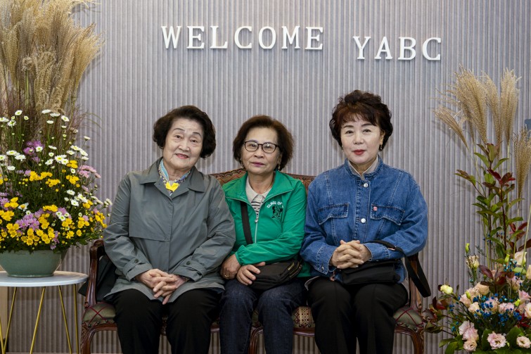 YTo1NDp7czo4OiJGaWxlTmFtZSI7czo0MDoiNDkzNTFlOWItYThjNC00MTI0LTkwZTMtMjE4ZTIwMDMwY2JiLmpwZyI7czoxMjoiRmlsZURhdGVUaW1lIjtpOjE3NjIyNDU1NjA7czo4OiJGaWxlU2l6ZSI7aToxNTQ1MzY1O3M6ODoiRmlsZVR5cGUiO2k6MjtzOjg6Ik1pbWVUeXBlIjtzOjEwOiJpbWFnZS9qcGVnIjtzOjEzOiJTZWN0aW9uc0ZvdW5kIjtzOjMwOiJBTllfVEFHLCBJRkQwLCBUSFVNQk5BSUwsIEVYSUYiO3M6ODoiQ09NUFVURUQiO2E6ODp7czo0OiJodG1sIjtzOjI2OiJ3aWR0aD0iMTU0NiIgaGVpZ2h0PSIxMDMxIiI7czo2OiJIZWlnaHQiO2k6MTAzMTtzOjU6IldpZHRoIjtpOjE1NDY7czo3OiJJc0NvbG9yIjtpOjE7czoxNzoiQnl0ZU9yZGVyTW90b3JvbGEiO2k6MDtzOjE1OiJBcGVydHVyZUZOdW1iZXIiO3M6NToiZi8yLjgiO3M6MTg6IlRodW1ibmFpbC5GaWxlVHlwZSI7aToyO3M6MTg6IlRodW1ibmFpbC5NaW1lVHlwZSI7czoxMDoiaW1hZ2UvanBlZyI7fXM6NDoiTWFrZSI7czo0OiJTT05ZIjtzOjU6Ik1vZGVsIjtzOjk6IklMQ0UtN1JNMyI7czoxMToiWFJlc29sdXRpb24iO3M6NToiMjQwLzEiO3M6MTE6IllSZXNvbHV0aW9uIjtzOjU6IjI0MC8xIjtzOjE0OiJSZXNvbHV0aW9uVW5pdCI7aToyO3M6ODoiU29mdHdhcmUiO3M6NTA6IkFkb2JlIFBob3Rvc2hvcCBMaWdodHJvb20gQ2xhc3NpYyAxNS4wIChNYWNpbnRvc2gpIjtzOjg6IkRhdGVUaW1lIjtzOjE5OiIyMDI1OjExOjA0IDE0OjA0OjQ1IjtzOjE2OiJFeGlmX0lGRF9Qb2ludGVyIjtpOjIxNDtzOjk6IlRIVU1CTkFJTCI7YTo2OntzOjExOiJDb21wcmVzc2lvbiI7aTo2O3M6MTE6IlhSZXNvbHV0aW9uIjtzOjQ6IjcyLzEiO3M6MTE6IllSZXNvbHV0aW9uIjtzOjQ6IjcyLzEiO3M6MTQ6IlJlc29sdXRpb25Vbml0IjtpOjI7czoyMToiSlBFR0ludGVyY2hhbmdlRm9ybWF0IjtpOjk3NjtzOjI3OiJKUEVHSW50ZXJjaGFuZ2VGb3JtYXRMZW5ndGgiO2k6MTgyMzg7fXM6MTI6IkV4cG9zdXJlVGltZSI7czo1OiIxLzIwMCI7czo3OiJGTnVtYmVyIjtzOjU6IjI4LzEwIjtzOjE1OiJFeHBvc3VyZVByb2dyYW0iO2k6MTtzOjE1OiJJU09TcGVlZFJhdGluZ3MiO2k6NjQwO3M6MTk6IlVuZGVmaW5lZFRhZzoweDg4MzAiO2k6MjtzOjE5OiJVbmRlZmluZWRUYWc6MHg4ODMyIjtpOjY0MDtzOjExOiJFeGlmVmVyc2lvbiI7czo0OiIwMjMxIjtzOjE2OiJEYXRlVGltZU9yaWdpbmFsIjtzOjE5OiIyMDI1OjEwOjI2IDA4OjU4OjU0IjtzOjE3OiJEYXRlVGltZURpZ2l0aXplZCI7czoxOToiMjAyNToxMDoyNiAwODo1ODo1NCI7czoxOToiVW5kZWZpbmVkVGFnOjB4OTAxMCI7czo2OiIrMDk6MDAiO3M6MTk6IlVuZGVmaW5lZFRhZzoweDkwMTEiO3M6NjoiKzA5OjAwIjtzOjE5OiJVbmRlZmluZWRUYWc6MHg5MDEyIjtzOjY6IiswOTowMCI7czoxNzoiU2h1dHRlclNwZWVkVmFsdWUiO3M6MTU6Ijc2NDM4NTYvMTAwMDAwMCI7czoxMzoiQXBlcnR1cmVWYWx1ZSI7czoxNToiMjk3MDg1NC8xMDAwMDAwIjtzOjE1OiJCcmlnaHRuZXNzVmFsdWUiO3M6OToiNDk3NC8yNTYwIjtzOjE3OiJFeHBvc3VyZUJpYXNWYWx1ZSI7czo0OiIwLzEwIjtzOjE2OiJNYXhBcGVydHVyZVZhbHVlIjtzOjc6Ijc2MC8yNTYiO3M6MTI6Ik1ldGVyaW5nTW9kZSI7aTo1O3M6MTE6IkxpZ2h0U291cmNlIjtpOjA7czo1OiJGbGFzaCI7aToxMztzOjExOiJGb2NhbExlbmd0aCI7czo2OiI0NzAvMTAiO3M6MTA6IkNvbG9yU3BhY2UiO2k6NjU1MzU7czoyMToiRm9jYWxQbGFuZVhSZXNvbHV0aW9uIjtzOjE0OiI3MDkyNDEzNC8zMjc2OCI7czoyMToiRm9jYWxQbGFuZVlSZXNvbHV0aW9uIjtzOjE0OiI3MDkyNDEzNC8zMjc2OCI7czoyNDoiRm9jYWxQbGFuZVJlc29sdXRpb25Vbml0IjtpOjM7czoxMDoiRmlsZVNvdXJjZSI7czoxOiIDIjtzOjk6IlNjZW5lVHlwZSI7czoxOiIBIjtzOjE0OiJDdXN0b21SZW5kZXJlZCI7aTowO3M6MTI6IkV4cG9zdXJlTW9kZSI7aToxO3M6MTI6IldoaXRlQmFsYW5jZSI7aTowO3M6MTY6IkRpZ2l0YWxab29tUmF0aW8iO3M6NToiMTYvMTYiO3M6MjE6IkZvY2FsTGVuZ3RoSW4zNW1tRmlsbSI7aTo0NztzOjE2OiJTY2VuZUNhcHR1cmVUeXBlIjtpOjA7czo4OiJDb250cmFzdCI7aTowO3M6MTA6IlNhdHVyYXRpb24iO2k6MDtzOjk6IlNoYXJwbmVzcyI7aTowO3M6MTk6IlVuZGVmaW5lZFRhZzoweEE0MzIiO2E6NDp7aTowO3M6NjoiMjQwLzEwIjtpOjE7czo2OiI3MDAvMTAiO2k6MjtzOjU6IjI4LzEwIjtpOjM7czo1OiIyOC8xMCI7fXM6MTk6IlVuZGVmaW5lZFRhZzoweEE0MzQiO3M6MjE6IkZFIDI0LTcwbW0gRjIuOCBHTSBJSSI7fQ==