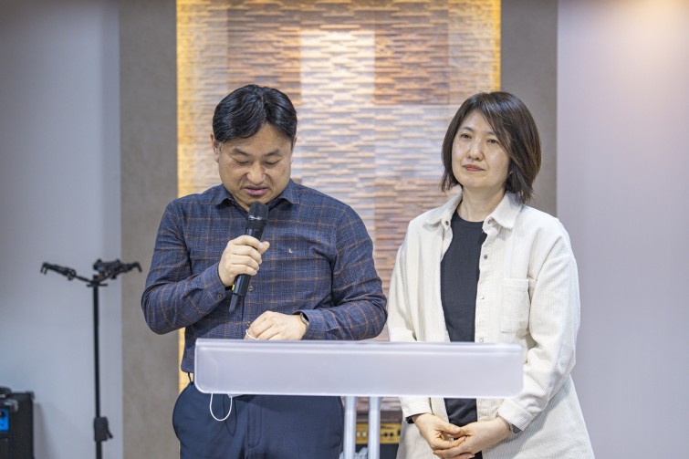 YTo1ODp7czo4OiJGaWxlTmFtZSI7czo0MDoiNDk1NThmNWItMmVlMC00ZTI2LWE5ZDItNjhlMmZmMTljOWViLmpwZyI7czoxMjoiRmlsZURhdGVUaW1lIjtpOjE3NDM0NzUzMTY7czo4OiJGaWxlU2l6ZSI7aToxOTA2ODMzO3M6ODoiRmlsZVR5cGUiO2k6MjtzOjg6Ik1pbWVUeXBlIjtzOjEwOiJpbWFnZS9qcGVnIjtzOjEzOiJTZWN0aW9uc0ZvdW5kIjtzOjMwOiJBTllfVEFHLCBJRkQwLCBUSFVNQk5BSUwsIEVYSUYiO3M6ODoiQ09NUFVURUQiO2E6OTp7czo0OiJodG1sIjtzOjI2OiJ3aWR0aD0iMTc1MiIgaGVpZ2h0PSIxMTY4IiI7czo2OiJIZWlnaHQiO2k6MTE2ODtzOjU6IldpZHRoIjtpOjE3NTI7czo3OiJJc0NvbG9yIjtpOjE7czoxNzoiQnl0ZU9yZGVyTW90b3JvbGEiO2k6MDtzOjE1OiJBcGVydHVyZUZOdW1iZXIiO3M6NToiZi8yLjgiO3M6OToiQ29weXJpZ2h0IjtzOjQ6IllBQkMiO3M6MTg6IlRodW1ibmFpbC5GaWxlVHlwZSI7aToyO3M6MTg6IlRodW1ibmFpbC5NaW1lVHlwZSI7czoxMDoiaW1hZ2UvanBlZyI7fXM6NDoiTWFrZSI7czo0OiJTT05ZIjtzOjU6Ik1vZGVsIjtzOjg6IklMQ0UtN000IjtzOjExOiJYUmVzb2x1dGlvbiI7czo1OiIyNDAvMSI7czoxMToiWVJlc29sdXRpb24iO3M6NToiMjQwLzEiO3M6MTQ6IlJlc29sdXRpb25Vbml0IjtpOjI7czo4OiJTb2Z0d2FyZSI7czo1MDoiQWRvYmUgUGhvdG9zaG9wIExpZ2h0cm9vbSBDbGFzc2ljIDE0LjIgKE1hY2ludG9zaCkiO3M6ODoiRGF0ZVRpbWUiO3M6MTk6IjIwMjU6MDQ6MDEgMTE6MzY6NDciO3M6NjoiQXJ0aXN0IjtzOjc6IllBQkNfU0ciO3M6OToiQ29weXJpZ2h0IjtzOjQ6IllBQkMiO3M6MTY6IkV4aWZfSUZEX1BvaW50ZXIiO2k6MjUyO3M6OToiVEhVTUJOQUlMIjthOjY6e3M6MTE6IkNvbXByZXNzaW9uIjtpOjY7czoxMToiWFJlc29sdXRpb24iO3M6NDoiNzIvMSI7czoxMToiWVJlc29sdXRpb24iO3M6NDoiNzIvMSI7czoxNDoiUmVzb2x1dGlvblVuaXQiO2k6MjtzOjIxOiJKUEVHSW50ZXJjaGFuZ2VGb3JtYXQiO2k6MTAzODtzOjI3OiJKUEVHSW50ZXJjaGFuZ2VGb3JtYXRMZW5ndGgiO2k6MTI0MDE7fXM6MTI6IkV4cG9zdXJlVGltZSI7czo1OiIxLzEwMCI7czo3OiJGTnVtYmVyIjtzOjU6IjI4LzEwIjtzOjE1OiJFeHBvc3VyZVByb2dyYW0iO2k6MTtzOjE1OiJJU09TcGVlZFJhdGluZ3MiO2k6MjUwO3M6MTk6IlVuZGVmaW5lZFRhZzoweDg4MzAiO2k6MjtzOjE5OiJVbmRlZmluZWRUYWc6MHg4ODMyIjtpOjI1MDtzOjExOiJFeGlmVmVyc2lvbiI7czo0OiIwMjMyIjtzOjE2OiJEYXRlVGltZU9yaWdpbmFsIjtzOjE5OiIyMDI1OjAzOjI4IDIwOjAwOjQzIjtzOjE3OiJEYXRlVGltZURpZ2l0aXplZCI7czoxOToiMjAyNTowMzoyOCAyMDowMDo0MyI7czoxOToiVW5kZWZpbmVkVGFnOjB4OTAxMCI7czo2OiIrMDk6MDAiO3M6MTk6IlVuZGVmaW5lZFRhZzoweDkwMTEiO3M6NjoiKzA5OjAwIjtzOjE5OiJVbmRlZmluZWRUYWc6MHg5MDEyIjtzOjY6IiswOTowMCI7czoxNzoiU2h1dHRlclNwZWVkVmFsdWUiO3M6MTU6IjY2NDM4NTYvMTAwMDAwMCI7czoxMzoiQXBlcnR1cmVWYWx1ZSI7czoxNToiMjk3MDg1NC8xMDAwMDAwIjtzOjE1OiJCcmlnaHRuZXNzVmFsdWUiO3M6OToiNzk2NC8yNTYwIjtzOjE3OiJFeHBvc3VyZUJpYXNWYWx1ZSI7czo0OiIwLzEwIjtzOjE2OiJNYXhBcGVydHVyZVZhbHVlIjtzOjc6Ijc2MC8yNTYiO3M6MTI6Ik1ldGVyaW5nTW9kZSI7aTo1O3M6MTE6IkxpZ2h0U291cmNlIjtpOjA7czo1OiJGbGFzaCI7aToxMztzOjExOiJGb2NhbExlbmd0aCI7czo2OiI3MDAvMTAiO3M6MTg6IlN1YlNlY1RpbWVPcmlnaW5hbCI7czozOiI4MzEiO3M6MTk6IlN1YlNlY1RpbWVEaWdpdGl6ZWQiO3M6MzoiODMxIjtzOjEwOiJDb2xvclNwYWNlIjtpOjY1NTM1O3M6MjE6IkZvY2FsUGxhbmVYUmVzb2x1dGlvbiI7czoxNDoiNjQ0NDkzMzkvMzI3NjgiO3M6MjE6IkZvY2FsUGxhbmVZUmVzb2x1dGlvbiI7czoxNDoiNjQ0NDkzMzkvMzI3NjgiO3M6MjQ6IkZvY2FsUGxhbmVSZXNvbHV0aW9uVW5pdCI7aTozO3M6MTA6IkZpbGVTb3VyY2UiO3M6MToiAyI7czo5OiJTY2VuZVR5cGUiO3M6MToiASI7czoxNDoiQ3VzdG9tUmVuZGVyZWQiO2k6MDtzOjEyOiJFeHBvc3VyZU1vZGUiO2k6MTtzOjEyOiJXaGl0ZUJhbGFuY2UiO2k6MDtzOjE2OiJEaWdpdGFsWm9vbVJhdGlvIjtzOjU6IjE2LzE2IjtzOjIxOiJGb2NhbExlbmd0aEluMzVtbUZpbG0iO2k6NzA7czoxNjoiU2NlbmVDYXB0dXJlVHlwZSI7aTowO3M6ODoiQ29udHJhc3QiO2k6MDtzOjEwOiJTYXR1cmF0aW9uIjtpOjA7czo5OiJTaGFycG5lc3MiO2k6MDtzOjE5OiJVbmRlZmluZWRUYWc6MHhBNDMyIjthOjQ6e2k6MDtzOjY6IjI0MC8xMCI7aToxO3M6NjoiNzAwLzEwIjtpOjI7czo1OiIyOC8xMCI7aTozO3M6NToiMjgvMTAiO31zOjE5OiJVbmRlZmluZWRUYWc6MHhBNDM0IjtzOjIxOiJGRSAyNC03MG1tIEYyLjggR00gSUkiO30=