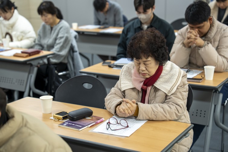 YTo1ODp7czo4OiJGaWxlTmFtZSI7czo0MDoiNDk2MDVkZmEtYWFhOS00NDFiLTgxMmItMzFlMWYxNjI4Njc0LmpwZyI7czoxMjoiRmlsZURhdGVUaW1lIjtpOjE3NzAxNjc4MDA7czo4OiJGaWxlU2l6ZSI7aToxMTM4NzcyO3M6ODoiRmlsZVR5cGUiO2k6MjtzOjg6Ik1pbWVUeXBlIjtzOjEwOiJpbWFnZS9qcGVnIjtzOjEzOiJTZWN0aW9uc0ZvdW5kIjtzOjMwOiJBTllfVEFHLCBJRkQwLCBUSFVNQk5BSUwsIEVYSUYiO3M6ODoiQ09NUFVURUQiO2E6OTp7czo0OiJodG1sIjtzOjI2OiJ3aWR0aD0iMTc1MiIgaGVpZ2h0PSIxMTY4IiI7czo2OiJIZWlnaHQiO2k6MTE2ODtzOjU6IldpZHRoIjtpOjE3NTI7czo3OiJJc0NvbG9yIjtpOjE7czoxNzoiQnl0ZU9yZGVyTW90b3JvbGEiO2k6MDtzOjE1OiJBcGVydHVyZUZOdW1iZXIiO3M6NToiZi8zLjIiO3M6OToiQ29weXJpZ2h0IjtzOjQ6IllBQkMiO3M6MTg6IlRodW1ibmFpbC5GaWxlVHlwZSI7aToyO3M6MTg6IlRodW1ibmFpbC5NaW1lVHlwZSI7czoxMDoiaW1hZ2UvanBlZyI7fXM6NDoiTWFrZSI7czo0OiJTT05ZIjtzOjU6Ik1vZGVsIjtzOjg6IklMQ0UtN000IjtzOjExOiJYUmVzb2x1dGlvbiI7czo1OiIyNDAvMSI7czoxMToiWVJlc29sdXRpb24iO3M6NToiMjQwLzEiO3M6MTQ6IlJlc29sdXRpb25Vbml0IjtpOjI7czo4OiJTb2Z0d2FyZSI7czo1MjoiQWRvYmUgUGhvdG9zaG9wIExpZ2h0cm9vbSBDbGFzc2ljIDE1LjEuMSAoTWFjaW50b3NoKSI7czo4OiJEYXRlVGltZSI7czoxOToiMjAyNjowMjowMyAxMDowMToyOSI7czo2OiJBcnRpc3QiO3M6NzoiWUFCQ19TRyI7czo5OiJDb3B5cmlnaHQiO3M6NDoiWUFCQyI7czoxNjoiRXhpZl9JRkRfUG9pbnRlciI7aToyNTQ7czo5OiJUSFVNQk5BSUwiO2E6Njp7czoxMToiQ29tcHJlc3Npb24iO2k6NjtzOjExOiJYUmVzb2x1dGlvbiI7czo0OiI3Mi8xIjtzOjExOiJZUmVzb2x1dGlvbiI7czo0OiI3Mi8xIjtzOjE0OiJSZXNvbHV0aW9uVW5pdCI7aToyO3M6MjE6IkpQRUdJbnRlcmNoYW5nZUZvcm1hdCI7aToxMDQwO3M6Mjc6IkpQRUdJbnRlcmNoYW5nZUZvcm1hdExlbmd0aCI7aToxNjQ0NDt9czoxMjoiRXhwb3N1cmVUaW1lIjtzOjQ6IjEvNjAiO3M6NzoiRk51bWJlciI7czo1OiIzMi8xMCI7czoxNToiRXhwb3N1cmVQcm9ncmFtIjtpOjE7czoxNToiSVNPU3BlZWRSYXRpbmdzIjtpOjE2MDtzOjE5OiJVbmRlZmluZWRUYWc6MHg4ODMwIjtpOjI7czoxOToiVW5kZWZpbmVkVGFnOjB4ODgzMiI7aToxNjA7czoxMToiRXhpZlZlcnNpb24iO3M6NDoiMDIzMiI7czoxNjoiRGF0ZVRpbWVPcmlnaW5hbCI7czoxOToiMjAyNjowMToxNyAxMDowNDozMCI7czoxNzoiRGF0ZVRpbWVEaWdpdGl6ZWQiO3M6MTk6IjIwMjY6MDE6MTcgMTA6MDQ6MzAiO3M6MTk6IlVuZGVmaW5lZFRhZzoweDkwMTAiO3M6NjoiKzA5OjAwIjtzOjE5OiJVbmRlZmluZWRUYWc6MHg5MDExIjtzOjY6IiswOTowMCI7czoxOToiVW5kZWZpbmVkVGFnOjB4OTAxMiI7czo2OiIrMDk6MDAiO3M6MTc6IlNodXR0ZXJTcGVlZFZhbHVlIjtzOjE1OiI1OTA2ODkxLzEwMDAwMDAiO3M6MTM6IkFwZXJ0dXJlVmFsdWUiO3M6MTU6IjMzNTYxNDQvMTAwMDAwMCI7czoxNToiQnJpZ2h0bmVzc1ZhbHVlIjtzOjk6IjgyMzQvMjU2MCI7czoxNzoiRXhwb3N1cmVCaWFzVmFsdWUiO3M6NDoiMC8xMCI7czoxNjoiTWF4QXBlcnR1cmVWYWx1ZSI7czo3OiI3NjAvMjU2IjtzOjEyOiJNZXRlcmluZ01vZGUiO2k6NTtzOjExOiJMaWdodFNvdXJjZSI7aToyNTU7czo1OiJGbGFzaCI7aToxNjtzOjExOiJGb2NhbExlbmd0aCI7czo2OiI3MDAvMTAiO3M6MTg6IlN1YlNlY1RpbWVPcmlnaW5hbCI7czozOiI3NjgiO3M6MTk6IlN1YlNlY1RpbWVEaWdpdGl6ZWQiO3M6MzoiNzY4IjtzOjEwOiJDb2xvclNwYWNlIjtpOjY1NTM1O3M6MjE6IkZvY2FsUGxhbmVYUmVzb2x1dGlvbiI7czoxNDoiNjQ0NDkzMzkvMzI3NjgiO3M6MjE6IkZvY2FsUGxhbmVZUmVzb2x1dGlvbiI7czoxNDoiNjQ0NDkzMzkvMzI3NjgiO3M6MjQ6IkZvY2FsUGxhbmVSZXNvbHV0aW9uVW5pdCI7aTozO3M6MTA6IkZpbGVTb3VyY2UiO3M6MToiAyI7czo5OiJTY2VuZVR5cGUiO3M6MToiASI7czoxNDoiQ3VzdG9tUmVuZGVyZWQiO2k6MDtzOjEyOiJFeHBvc3VyZU1vZGUiO2k6MTtzOjEyOiJXaGl0ZUJhbGFuY2UiO2k6MTtzOjE2OiJEaWdpdGFsWm9vbVJhdGlvIjtzOjU6IjE2LzE2IjtzOjIxOiJGb2NhbExlbmd0aEluMzVtbUZpbG0iO2k6NzA7czoxNjoiU2NlbmVDYXB0dXJlVHlwZSI7aTowO3M6ODoiQ29udHJhc3QiO2k6MTtzOjEwOiJTYXR1cmF0aW9uIjtpOjE7czo5OiJTaGFycG5lc3MiO2k6MDtzOjE5OiJVbmRlZmluZWRUYWc6MHhBNDMyIjthOjQ6e2k6MDtzOjY6IjI0MC8xMCI7aToxO3M6NjoiNzAwLzEwIjtpOjI7czo1OiIyOC8xMCI7aTozO3M6NToiMjgvMTAiO31zOjE5OiJVbmRlZmluZWRUYWc6MHhBNDM0IjtzOjIxOiJGRSAyNC03MG1tIEYyLjggR00gSUkiO30=