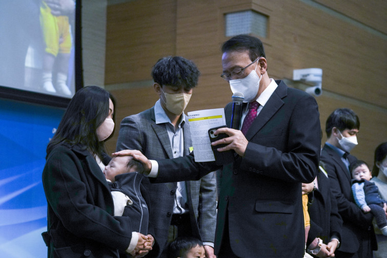 YTo1Mjp7czo4OiJGaWxlTmFtZSI7czo0MDoiNTJmZjNkZTQtZjQ2NC00NmY2LTg0YTItZTU5YWJhZTc2NTUwLmpwZyI7czoxMjoiRmlsZURhdGVUaW1lIjtpOjE2NzE1MDM0MjM7czo4OiJGaWxlU2l6ZSI7aToyMjgyNDAwO3M6ODoiRmlsZVR5cGUiO2k6MjtzOjg6Ik1pbWVUeXBlIjtzOjEwOiJpbWFnZS9qcGVnIjtzOjEzOiJTZWN0aW9uc0ZvdW5kIjtzOjMwOiJBTllfVEFHLCBJRkQwLCBUSFVNQk5BSUwsIEVYSUYiO3M6ODoiQ09NUFVURUQiO2E6ODp7czo0OiJodG1sIjtzOjI2OiJ3aWR0aD0iMjEwMiIgaGVpZ2h0PSIxNDAyIiI7czo2OiJIZWlnaHQiO2k6MTQwMjtzOjU6IldpZHRoIjtpOjIxMDI7czo3OiJJc0NvbG9yIjtpOjE7czoxNzoiQnl0ZU9yZGVyTW90b3JvbGEiO2k6MDtzOjE1OiJBcGVydHVyZUZOdW1iZXIiO3M6NToiZi80LjAiO3M6MTg6IlRodW1ibmFpbC5GaWxlVHlwZSI7aToyO3M6MTg6IlRodW1ibmFpbC5NaW1lVHlwZSI7czoxMDoiaW1hZ2UvanBlZyI7fXM6NDoiTWFrZSI7czo0OiJTT05ZIjtzOjU6Ik1vZGVsIjtzOjg6IklMQ0UtN000IjtzOjExOiJYUmVzb2x1dGlvbiI7czo1OiIyNDAvMSI7czoxMToiWVJlc29sdXRpb24iO3M6NToiMjQwLzEiO3M6MTQ6IlJlc29sdXRpb25Vbml0IjtpOjI7czo4OiJTb2Z0d2FyZSI7czo1MjoiQWRvYmUgUGhvdG9zaG9wIExpZ2h0cm9vbSBDbGFzc2ljIDExLjMuMSAoTWFjaW50b3NoKSI7czo4OiJEYXRlVGltZSI7czoxOToiMjAyMjoxMjoxNyAxMTozNjo1NyI7czoxNjoiWUNiQ3JQb3NpdGlvbmluZyI7aToyO3M6MTk6IlJlZmVyZW5jZUJsYWNrV2hpdGUiO2E6Njp7aTowO3M6MzoiMC8xIjtpOjE7czo1OiIyNTUvMSI7aToyO3M6NToiMTI4LzEiO2k6MztzOjU6IjI1NS8xIjtpOjQ7czo1OiIxMjgvMSI7aTo1O3M6NToiMjU1LzEiO31zOjE2OiJFeGlmX0lGRF9Qb2ludGVyIjtpOjI4ODtzOjk6IlRIVU1CTkFJTCI7YTo2OntzOjExOiJDb21wcmVzc2lvbiI7aTo2O3M6MTE6IlhSZXNvbHV0aW9uIjtzOjU6IjI0MC8xIjtzOjExOiJZUmVzb2x1dGlvbiI7czo1OiIyNDAvMSI7czoxNDoiUmVzb2x1dGlvblVuaXQiO2k6MjtzOjIxOiJKUEVHSW50ZXJjaGFuZ2VGb3JtYXQiO2k6OTA4O3M6Mjc6IkpQRUdJbnRlcmNoYW5nZUZvcm1hdExlbmd0aCI7aToxNjcxNDt9czoxMjoiRXhwb3N1cmVUaW1lIjtzOjU6IjEvODAwIjtzOjc6IkZOdW1iZXIiO3M6MzoiNC8xIjtzOjE1OiJFeHBvc3VyZVByb2dyYW0iO2k6MTtzOjE1OiJJU09TcGVlZFJhdGluZ3MiO2k6MTAwMDtzOjExOiJFeGlmVmVyc2lvbiI7czo0OiIwMjIxIjtzOjE2OiJEYXRlVGltZU9yaWdpbmFsIjtzOjE5OiIyMDIxOjAxOjAxIDAwOjAyOjM1IjtzOjE3OiJEYXRlVGltZURpZ2l0aXplZCI7czoxOToiMjAyMTowMTowMSAwMDowMjozNSI7czoyMzoiQ29tcG9uZW50c0NvbmZpZ3VyYXRpb24iO3M6NDoiAQIDACI7czoxNzoiU2h1dHRlclNwZWVkVmFsdWUiO3M6MTU6Ijk2NDM4NTYvMTAwMDAwMCI7czoxMzoiQXBlcnR1cmVWYWx1ZSI7czozOiI0LzEiO3M6MTU6IkJyaWdodG5lc3NWYWx1ZSI7czo5OiIzNzk0LzI1NjAiO3M6MTc6IkV4cG9zdXJlQmlhc1ZhbHVlIjtzOjQ6IjAvMTAiO3M6MTY6Ik1heEFwZXJ0dXJlVmFsdWUiO3M6ODoiMTAyNC8yNTYiO3M6MTI6Ik1ldGVyaW5nTW9kZSI7aTo1O3M6MTE6IkxpZ2h0U291cmNlIjtpOjA7czo1OiJGbGFzaCI7aToxNjtzOjExOiJGb2NhbExlbmd0aCI7czo2OiI3NzAvMTAiO3M6MTg6IlN1YlNlY1RpbWVPcmlnaW5hbCI7czozOiI1NTEiO3M6MTk6IlN1YlNlY1RpbWVEaWdpdGl6ZWQiO3M6MzoiNTUxIjtzOjE1OiJGbGFzaFBpeFZlcnNpb24iO3M6NDoiMDEwMCI7czoxMDoiQ29sb3JTcGFjZSI7aTo2NTUzNTtzOjE0OiJFeGlmSW1hZ2VXaWR0aCI7aToyMTAyO3M6MTU6IkV4aWZJbWFnZUxlbmd0aCI7aToxNDAyO3M6MTA6IkZpbGVTb3VyY2UiO3M6MToiAyI7czo5OiJTY2VuZVR5cGUiO3M6MToiASI7czoxNDoiQ3VzdG9tUmVuZGVyZWQiO2k6MDtzOjEyOiJFeHBvc3VyZU1vZGUiO2k6MTtzOjEyOiJXaGl0ZUJhbGFuY2UiO2k6MDtzOjE2OiJEaWdpdGFsWm9vbVJhdGlvIjtzOjU6IjE2LzE2IjtzOjIxOiJGb2NhbExlbmd0aEluMzVtbUZpbG0iO2k6Nzc7czoxNjoiU2NlbmVDYXB0dXJlVHlwZSI7aTowO3M6ODoiQ29udHJhc3QiO2k6MDtzOjEwOiJTYXR1cmF0aW9uIjtpOjA7czo5OiJTaGFycG5lc3MiO2k6MDt9