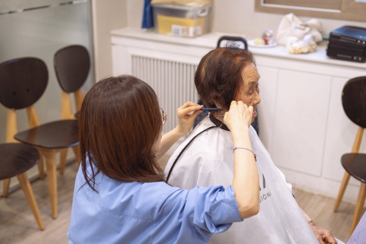 YTo1ODp7czo4OiJGaWxlTmFtZSI7czo0MDoiNTMxZDEwNjgtZTFkMS00MmE2LWJhNDQtZmFlMTI1YmY3M2FlLmpwZyI7czoxMjoiRmlsZURhdGVUaW1lIjtpOjE3NTI3Mzg5OTk7czo4OiJGaWxlU2l6ZSI7aToxMDc4Mzk3O3M6ODoiRmlsZVR5cGUiO2k6MjtzOjg6Ik1pbWVUeXBlIjtzOjEwOiJpbWFnZS9qcGVnIjtzOjEzOiJTZWN0aW9uc0ZvdW5kIjtzOjMwOiJBTllfVEFHLCBJRkQwLCBUSFVNQk5BSUwsIEVYSUYiO3M6ODoiQ09NUFVURUQiO2E6OTp7czo0OiJodG1sIjtzOjI2OiJ3aWR0aD0iMTc1MiIgaGVpZ2h0PSIxMTY4IiI7czo2OiJIZWlnaHQiO2k6MTE2ODtzOjU6IldpZHRoIjtpOjE3NTI7czo3OiJJc0NvbG9yIjtpOjE7czoxNzoiQnl0ZU9yZGVyTW90b3JvbGEiO2k6MDtzOjE1OiJBcGVydHVyZUZOdW1iZXIiO3M6NToiZi8yLjgiO3M6OToiQ29weXJpZ2h0IjtzOjQ6IllBQkMiO3M6MTg6IlRodW1ibmFpbC5GaWxlVHlwZSI7aToyO3M6MTg6IlRodW1ibmFpbC5NaW1lVHlwZSI7czoxMDoiaW1hZ2UvanBlZyI7fXM6NDoiTWFrZSI7czo0OiJTT05ZIjtzOjU6Ik1vZGVsIjtzOjg6IklMQ0UtN000IjtzOjExOiJYUmVzb2x1dGlvbiI7czo1OiIyNDAvMSI7czoxMToiWVJlc29sdXRpb24iO3M6NToiMjQwLzEiO3M6MTQ6IlJlc29sdXRpb25Vbml0IjtpOjI7czo4OiJTb2Z0d2FyZSI7czo1MDoiQWRvYmUgUGhvdG9zaG9wIExpZ2h0cm9vbSBDbGFzc2ljIDE0LjQgKE1hY2ludG9zaCkiO3M6ODoiRGF0ZVRpbWUiO3M6MTk6IjIwMjU6MDc6MTcgMTY6NTE6NDIiO3M6NjoiQXJ0aXN0IjtzOjc6IllBQkNfU0ciO3M6OToiQ29weXJpZ2h0IjtzOjQ6IllBQkMiO3M6MTY6IkV4aWZfSUZEX1BvaW50ZXIiO2k6MjUyO3M6OToiVEhVTUJOQUlMIjthOjY6e3M6MTE6IkNvbXByZXNzaW9uIjtpOjY7czoxMToiWFJlc29sdXRpb24iO3M6NDoiNzIvMSI7czoxMToiWVJlc29sdXRpb24iO3M6NDoiNzIvMSI7czoxNDoiUmVzb2x1dGlvblVuaXQiO2k6MjtzOjIxOiJKUEVHSW50ZXJjaGFuZ2VGb3JtYXQiO2k6MTAzODtzOjI3OiJKUEVHSW50ZXJjaGFuZ2VGb3JtYXRMZW5ndGgiO2k6MTMzODU7fXM6MTI6IkV4cG9zdXJlVGltZSI7czo1OiIxLzIwMCI7czo3OiJGTnVtYmVyIjtzOjU6IjI4LzEwIjtzOjE1OiJFeHBvc3VyZVByb2dyYW0iO2k6MTtzOjE1OiJJU09TcGVlZFJhdGluZ3MiO2k6ODAwO3M6MTk6IlVuZGVmaW5lZFRhZzoweDg4MzAiO2k6MjtzOjE5OiJVbmRlZmluZWRUYWc6MHg4ODMyIjtpOjgwMDtzOjExOiJFeGlmVmVyc2lvbiI7czo0OiIwMjMyIjtzOjE2OiJEYXRlVGltZU9yaWdpbmFsIjtzOjE5OiIyMDI1OjA3OjE3IDExOjAwOjAwIjtzOjE3OiJEYXRlVGltZURpZ2l0aXplZCI7czoxOToiMjAyNTowNzoxNyAxMTowMDowMCI7czoxOToiVW5kZWZpbmVkVGFnOjB4OTAxMCI7czo2OiIrMDk6MDAiO3M6MTk6IlVuZGVmaW5lZFRhZzoweDkwMTEiO3M6NjoiKzA5OjAwIjtzOjE5OiJVbmRlZmluZWRUYWc6MHg5MDEyIjtzOjY6IiswOTowMCI7czoxNzoiU2h1dHRlclNwZWVkVmFsdWUiO3M6MTU6Ijc2NDM4NTYvMTAwMDAwMCI7czoxMzoiQXBlcnR1cmVWYWx1ZSI7czoxNToiMjk3MDg1NC8xMDAwMDAwIjtzOjE1OiJCcmlnaHRuZXNzVmFsdWUiO3M6OToiNjM0NC8yNTYwIjtzOjE3OiJFeHBvc3VyZUJpYXNWYWx1ZSI7czo0OiIwLzEwIjtzOjE2OiJNYXhBcGVydHVyZVZhbHVlIjtzOjc6Ijc2MC8yNTYiO3M6MTI6Ik1ldGVyaW5nTW9kZSI7aTo1O3M6MTE6IkxpZ2h0U291cmNlIjtpOjA7czo1OiJGbGFzaCI7aToxNjtzOjExOiJGb2NhbExlbmd0aCI7czo2OiI1MDAvMTAiO3M6MTg6IlN1YlNlY1RpbWVPcmlnaW5hbCI7czozOiI4MjQiO3M6MTk6IlN1YlNlY1RpbWVEaWdpdGl6ZWQiO3M6MzoiODI0IjtzOjEwOiJDb2xvclNwYWNlIjtpOjY1NTM1O3M6MjE6IkZvY2FsUGxhbmVYUmVzb2x1dGlvbiI7czoxNDoiNjQ0NDkzMzkvMzI3NjgiO3M6MjE6IkZvY2FsUGxhbmVZUmVzb2x1dGlvbiI7czoxNDoiNjQ0NDkzMzkvMzI3NjgiO3M6MjQ6IkZvY2FsUGxhbmVSZXNvbHV0aW9uVW5pdCI7aTozO3M6MTA6IkZpbGVTb3VyY2UiO3M6MToiAyI7czo5OiJTY2VuZVR5cGUiO3M6MToiASI7czoxNDoiQ3VzdG9tUmVuZGVyZWQiO2k6MDtzOjEyOiJFeHBvc3VyZU1vZGUiO2k6MTtzOjEyOiJXaGl0ZUJhbGFuY2UiO2k6MTtzOjE2OiJEaWdpdGFsWm9vbVJhdGlvIjtzOjU6IjE2LzE2IjtzOjIxOiJGb2NhbExlbmd0aEluMzVtbUZpbG0iO2k6NTA7czoxNjoiU2NlbmVDYXB0dXJlVHlwZSI7aTowO3M6ODoiQ29udHJhc3QiO2k6MDtzOjEwOiJTYXR1cmF0aW9uIjtpOjA7czo5OiJTaGFycG5lc3MiO2k6MDtzOjE5OiJVbmRlZmluZWRUYWc6MHhBNDMyIjthOjQ6e2k6MDtzOjY6IjI0MC8xMCI7aToxO3M6NjoiNzAwLzEwIjtpOjI7czo1OiIyOC8xMCI7aTozO3M6NToiMjgvMTAiO31zOjE5OiJVbmRlZmluZWRUYWc6MHhBNDM0IjtzOjIxOiJGRSAyNC03MG1tIEYyLjggR00gSUkiO30=