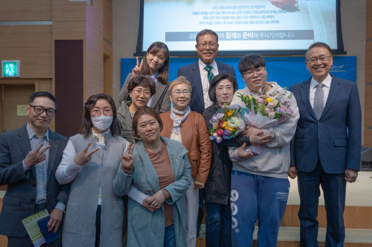 YTo1NTp7czo4OiJGaWxlTmFtZSI7czo0MDoiNTM3OWFlMTMtODU4Zi00NWZlLWIzYTEtNmVkOTVkNjc4MmUxLmpwZyI7czoxMjoiRmlsZURhdGVUaW1lIjtpOjE2ODE2OTE0NTU7czo4OiJGaWxlU2l6ZSI7aToxMzkwODk0O3M6ODoiRmlsZVR5cGUiO2k6MjtzOjg6Ik1pbWVUeXBlIjtzOjEwOiJpbWFnZS9qcGVnIjtzOjEzOiJTZWN0aW9uc0ZvdW5kIjtzOjMwOiJBTllfVEFHLCBJRkQwLCBUSFVNQk5BSUwsIEVYSUYiO3M6ODoiQ09NUFVURUQiO2E6OTp7czo0OiJodG1sIjtzOjI2OiJ3aWR0aD0iMTg2NiIgaGVpZ2h0PSIxMjQ0IiI7czo2OiJIZWlnaHQiO2k6MTI0NDtzOjU6IldpZHRoIjtpOjE4NjY7czo3OiJJc0NvbG9yIjtpOjE7czoxNzoiQnl0ZU9yZGVyTW90b3JvbGEiO2k6MDtzOjg6IkNDRFdpZHRoIjtzOjM6IjltbSI7czoxNToiQXBlcnR1cmVGTnVtYmVyIjtzOjU6ImYvNC41IjtzOjE4OiJUaHVtYm5haWwuRmlsZVR5cGUiO2k6MjtzOjE4OiJUaHVtYm5haWwuTWltZVR5cGUiO3M6MTA6ImltYWdlL2pwZWciO31zOjQ6Ik1ha2UiO3M6NDoiU09OWSI7czo1OiJNb2RlbCI7czo4OiJJTENFLTdNNCI7czoxMToiWFJlc29sdXRpb24iO3M6NToiMjQwLzEiO3M6MTE6IllSZXNvbHV0aW9uIjtzOjU6IjI0MC8xIjtzOjE0OiJSZXNvbHV0aW9uVW5pdCI7aToyO3M6ODoiU29mdHdhcmUiO3M6NTA6IkFkb2JlIFBob3Rvc2hvcCBMaWdodHJvb20gQ2xhc3NpYyAxMi4xIChNYWNpbnRvc2gpIjtzOjg6IkRhdGVUaW1lIjtzOjE5OiIyMDIzOjA0OjE2IDE4OjEzOjI3IjtzOjE2OiJZQ2JDclBvc2l0aW9uaW5nIjtpOjI7czoxOToiUmVmZXJlbmNlQmxhY2tXaGl0ZSI7YTo2OntpOjA7czozOiIwLzEiO2k6MTtzOjU6IjI1NS8xIjtpOjI7czo1OiIxMjgvMSI7aTozO3M6NToiMjU1LzEiO2k6NDtzOjU6IjEyOC8xIjtpOjU7czo1OiIyNTUvMSI7fXM6MTY6IkV4aWZfSUZEX1BvaW50ZXIiO2k6Mjg2O3M6OToiVEhVTUJOQUlMIjthOjY6e3M6MTE6IkNvbXByZXNzaW9uIjtpOjY7czoxMToiWFJlc29sdXRpb24iO3M6NToiMjQwLzEiO3M6MTE6IllSZXNvbHV0aW9uIjtzOjU6IjI0MC8xIjtzOjE0OiJSZXNvbHV0aW9uVW5pdCI7aToyO3M6MjE6IkpQRUdJbnRlcmNoYW5nZUZvcm1hdCI7aTo5NTg7czoyNzoiSlBFR0ludGVyY2hhbmdlRm9ybWF0TGVuZ3RoIjtpOjE4Mjg3O31zOjEyOiJFeHBvc3VyZVRpbWUiO3M6NToiMS8xMjUiO3M6NzoiRk51bWJlciI7czo1OiI0NS8xMCI7czoxNToiRXhwb3N1cmVQcm9ncmFtIjtpOjE7czoxNToiSVNPU3BlZWRSYXRpbmdzIjtpOjI1MDtzOjExOiJFeGlmVmVyc2lvbiI7czo0OiIwMjIxIjtzOjE2OiJEYXRlVGltZU9yaWdpbmFsIjtzOjE5OiIyMDIzOjA0OjE2IDExOjAyOjExIjtzOjE3OiJEYXRlVGltZURpZ2l0aXplZCI7czoxOToiMjAyMzowNDoxNiAxMTowMjoxMSI7czoyMzoiQ29tcG9uZW50c0NvbmZpZ3VyYXRpb24iO3M6NDoiAQIDACI7czoxNzoiU2h1dHRlclNwZWVkVmFsdWUiO3M6MTU6IjY5NjU3ODQvMTAwMDAwMCI7czoxMzoiQXBlcnR1cmVWYWx1ZSI7czoxMzoiNDMzOTg1LzEwMDAwMCI7czoxNToiQnJpZ2h0bmVzc1ZhbHVlIjtzOjk6IjgwODQvMjU2MCI7czoxNzoiRXhwb3N1cmVCaWFzVmFsdWUiO3M6NDoiMC8xMCI7czoxNjoiTWF4QXBlcnR1cmVWYWx1ZSI7czo4OiIxMDI0LzI1NiI7czoxMjoiTWV0ZXJpbmdNb2RlIjtpOjU7czoxMToiTGlnaHRTb3VyY2UiO2k6MDtzOjU6IkZsYXNoIjtpOjE2O3M6MTE6IkZvY2FsTGVuZ3RoIjtzOjY6IjI3MC8xMCI7czoxODoiU3ViU2VjVGltZU9yaWdpbmFsIjtzOjM6IjY3MiI7czoxOToiU3ViU2VjVGltZURpZ2l0aXplZCI7czozOiI2NzIiO3M6MTU6IkZsYXNoUGl4VmVyc2lvbiI7czo0OiIwMTAwIjtzOjEwOiJDb2xvclNwYWNlIjtpOjE7czoxNDoiRXhpZkltYWdlV2lkdGgiO2k6MTg2NjtzOjE1OiJFeGlmSW1hZ2VMZW5ndGgiO2k6MTI0NDtzOjIxOiJGb2NhbFBsYW5lWFJlc29sdXRpb24iO3M6MTQ6IjY0NDQ5MzM5LzMyNzY4IjtzOjIxOiJGb2NhbFBsYW5lWVJlc29sdXRpb24iO3M6MTQ6IjY0NDQ5MzM5LzMyNzY4IjtzOjI0OiJGb2NhbFBsYW5lUmVzb2x1dGlvblVuaXQiO2k6MztzOjEwOiJGaWxlU291cmNlIjtzOjE6IgMiO3M6OToiU2NlbmVUeXBlIjtzOjE6IgEiO3M6MTQ6IkN1c3RvbVJlbmRlcmVkIjtpOjA7czoxMjoiRXhwb3N1cmVNb2RlIjtpOjE7czoxMjoiV2hpdGVCYWxhbmNlIjtpOjA7czoxNjoiRGlnaXRhbFpvb21SYXRpbyI7czo1OiIxNi8xNiI7czoyMToiRm9jYWxMZW5ndGhJbjM1bW1GaWxtIjtpOjI3O3M6MTY6IlNjZW5lQ2FwdHVyZVR5cGUiO2k6MDtzOjg6IkNvbnRyYXN0IjtpOjA7czoxMDoiU2F0dXJhdGlvbiI7aTowO3M6OToiU2hhcnBuZXNzIjtpOjA7fQ==