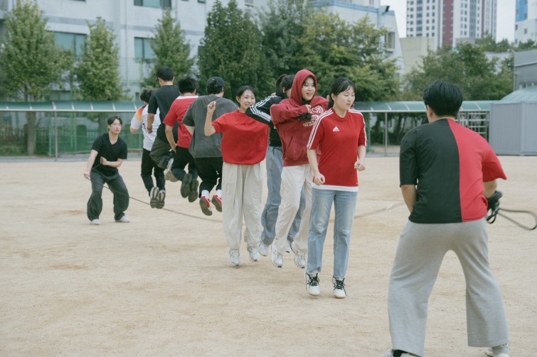 YTo1ODp7czo4OiJGaWxlTmFtZSI7czo0MDoiNTVlYTk3MTAtZmFhNC00MzQxLWI1MTktMWNkY2RhNzVjNzA4LmpwZyI7czoxMjoiRmlsZURhdGVUaW1lIjtpOjE3NjA1MTQyNzU7czo4OiJGaWxlU2l6ZSI7aToxNDAyODg1O3M6ODoiRmlsZVR5cGUiO2k6MjtzOjg6Ik1pbWVUeXBlIjtzOjEwOiJpbWFnZS9qcGVnIjtzOjEzOiJTZWN0aW9uc0ZvdW5kIjtzOjMwOiJBTllfVEFHLCBJRkQwLCBUSFVNQk5BSUwsIEVYSUYiO3M6ODoiQ09NUFVURUQiO2E6OTp7czo0OiJodG1sIjtzOjI2OiJ3aWR0aD0iMTc1MiIgaGVpZ2h0PSIxMTY4IiI7czo2OiJIZWlnaHQiO2k6MTE2ODtzOjU6IldpZHRoIjtpOjE3NTI7czo3OiJJc0NvbG9yIjtpOjE7czoxNzoiQnl0ZU9yZGVyTW90b3JvbGEiO2k6MDtzOjE1OiJBcGVydHVyZUZOdW1iZXIiO3M6NToiZi80LjAiO3M6OToiQ29weXJpZ2h0IjtzOjQ6IllBQkMiO3M6MTg6IlRodW1ibmFpbC5GaWxlVHlwZSI7aToyO3M6MTg6IlRodW1ibmFpbC5NaW1lVHlwZSI7czoxMDoiaW1hZ2UvanBlZyI7fXM6NDoiTWFrZSI7czo0OiJTT05ZIjtzOjU6Ik1vZGVsIjtzOjg6IklMQ0UtN000IjtzOjExOiJYUmVzb2x1dGlvbiI7czo1OiIyNDAvMSI7czoxMToiWVJlc29sdXRpb24iO3M6NToiMjQwLzEiO3M6MTQ6IlJlc29sdXRpb25Vbml0IjtpOjI7czo4OiJTb2Z0d2FyZSI7czo1MjoiQWRvYmUgUGhvdG9zaG9wIExpZ2h0cm9vbSBDbGFzc2ljIDE0LjUuMSAoTWFjaW50b3NoKSI7czo4OiJEYXRlVGltZSI7czoxOToiMjAyNToxMDoxMyAxMzozNDowNSI7czo2OiJBcnRpc3QiO3M6NzoiWUFCQ19TRyI7czo5OiJDb3B5cmlnaHQiO3M6NDoiWUFCQyI7czoxNjoiRXhpZl9JRkRfUG9pbnRlciI7aToyNTQ7czo5OiJUSFVNQk5BSUwiO2E6Njp7czoxMToiQ29tcHJlc3Npb24iO2k6NjtzOjExOiJYUmVzb2x1dGlvbiI7czo0OiI3Mi8xIjtzOjExOiJZUmVzb2x1dGlvbiI7czo0OiI3Mi8xIjtzOjE0OiJSZXNvbHV0aW9uVW5pdCI7aToyO3M6MjE6IkpQRUdJbnRlcmNoYW5nZUZvcm1hdCI7aToxMDQwO3M6Mjc6IkpQRUdJbnRlcmNoYW5nZUZvcm1hdExlbmd0aCI7aToxNTEwOTt9czoxMjoiRXhwb3N1cmVUaW1lIjtzOjU6IjEvMzIwIjtzOjc6IkZOdW1iZXIiO3M6MzoiNC8xIjtzOjE1OiJFeHBvc3VyZVByb2dyYW0iO2k6MTtzOjE1OiJJU09TcGVlZFJhdGluZ3MiO2k6NDAwO3M6MTk6IlVuZGVmaW5lZFRhZzoweDg4MzAiO2k6MjtzOjE5OiJVbmRlZmluZWRUYWc6MHg4ODMyIjtpOjQwMDtzOjExOiJFeGlmVmVyc2lvbiI7czo0OiIwMjMyIjtzOjE2OiJEYXRlVGltZU9yaWdpbmFsIjtzOjE5OiIyMDI1OjEwOjEyIDE1OjM0OjAzIjtzOjE3OiJEYXRlVGltZURpZ2l0aXplZCI7czoxOToiMjAyNToxMDoxMiAxNTozNDowMyI7czoxOToiVW5kZWZpbmVkVGFnOjB4OTAxMCI7czo2OiIrMDk6MDAiO3M6MTk6IlVuZGVmaW5lZFRhZzoweDkwMTEiO3M6NjoiKzA5OjAwIjtzOjE5OiJVbmRlZmluZWRUYWc6MHg5MDEyIjtzOjY6IiswOTowMCI7czoxNzoiU2h1dHRlclNwZWVkVmFsdWUiO3M6MTU6IjgzMjE5MjgvMTAwMDAwMCI7czoxMzoiQXBlcnR1cmVWYWx1ZSI7czozOiI0LzEiO3M6MTU6IkJyaWdodG5lc3NWYWx1ZSI7czoxMDoiMTQ1NjQvMjU2MCI7czoxNzoiRXhwb3N1cmVCaWFzVmFsdWUiO3M6NDoiMC8xMCI7czoxNjoiTWF4QXBlcnR1cmVWYWx1ZSI7czo3OiI3NjAvMjU2IjtzOjEyOiJNZXRlcmluZ01vZGUiO2k6NTtzOjExOiJMaWdodFNvdXJjZSI7aTowO3M6NToiRmxhc2giO2k6MTY7czoxMToiRm9jYWxMZW5ndGgiO3M6NjoiNzAwLzEwIjtzOjE4OiJTdWJTZWNUaW1lT3JpZ2luYWwiO3M6MzoiMzgxIjtzOjE5OiJTdWJTZWNUaW1lRGlnaXRpemVkIjtzOjM6IjM4MSI7czoxMDoiQ29sb3JTcGFjZSI7aTo2NTUzNTtzOjIxOiJGb2NhbFBsYW5lWFJlc29sdXRpb24iO3M6MTQ6IjY0NDQ5MzM5LzMyNzY4IjtzOjIxOiJGb2NhbFBsYW5lWVJlc29sdXRpb24iO3M6MTQ6IjY0NDQ5MzM5LzMyNzY4IjtzOjI0OiJGb2NhbFBsYW5lUmVzb2x1dGlvblVuaXQiO2k6MztzOjEwOiJGaWxlU291cmNlIjtzOjE6IgMiO3M6OToiU2NlbmVUeXBlIjtzOjE6IgEiO3M6MTQ6IkN1c3RvbVJlbmRlcmVkIjtpOjA7czoxMjoiRXhwb3N1cmVNb2RlIjtpOjE7czoxMjoiV2hpdGVCYWxhbmNlIjtpOjE7czoxNjoiRGlnaXRhbFpvb21SYXRpbyI7czo1OiIxNi8xNiI7czoyMToiRm9jYWxMZW5ndGhJbjM1bW1GaWxtIjtpOjcwO3M6MTY6IlNjZW5lQ2FwdHVyZVR5cGUiO2k6MDtzOjg6IkNvbnRyYXN0IjtpOjA7czoxMDoiU2F0dXJhdGlvbiI7aTowO3M6OToiU2hhcnBuZXNzIjtpOjA7czoxOToiVW5kZWZpbmVkVGFnOjB4QTQzMiI7YTo0OntpOjA7czo2OiIyNDAvMTAiO2k6MTtzOjY6IjcwMC8xMCI7aToyO3M6NToiMjgvMTAiO2k6MztzOjU6IjI4LzEwIjt9czoxOToiVW5kZWZpbmVkVGFnOjB4QTQzNCI7czoyMToiRkUgMjQtNzBtbSBGMi44IEdNIElJIjt9