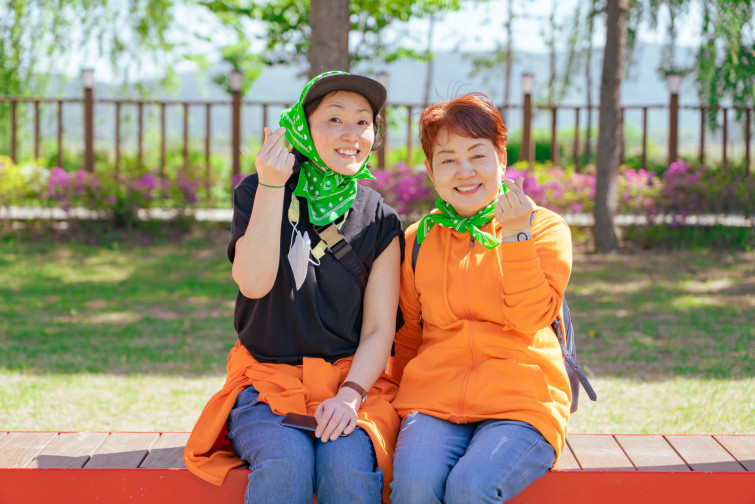 YTo1NTp7czo4OiJGaWxlTmFtZSI7czo0MDoiNWQ1OGIwMWQtYTQ2Zi00YTQ2LWJkMzgtNDVlNGIzYzAwYTVmLmpwZyI7czoxMjoiRmlsZURhdGVUaW1lIjtpOjE2ODI3MzM5ODI7czo4OiJGaWxlU2l6ZSI7aToxMzUxNzkwO3M6ODoiRmlsZVR5cGUiO2k6MjtzOjg6Ik1pbWVUeXBlIjtzOjEwOiJpbWFnZS9qcGVnIjtzOjEzOiJTZWN0aW9uc0ZvdW5kIjtzOjMwOiJBTllfVEFHLCBJRkQwLCBUSFVNQk5BSUwsIEVYSUYiO3M6ODoiQ09NUFVURUQiO2E6OTp7czo0OiJodG1sIjtzOjI2OiJ3aWR0aD0iMjEwMiIgaGVpZ2h0PSIxNDAyIiI7czo2OiJIZWlnaHQiO2k6MTQwMjtzOjU6IldpZHRoIjtpOjIxMDI7czo3OiJJc0NvbG9yIjtpOjE7czoxNzoiQnl0ZU9yZGVyTW90b3JvbGEiO2k6MDtzOjg6IkNDRFdpZHRoIjtzOjQ6IjEwbW0iO3M6MTU6IkFwZXJ0dXJlRk51bWJlciI7czo1OiJmLzQuMCI7czoxODoiVGh1bWJuYWlsLkZpbGVUeXBlIjtpOjI7czoxODoiVGh1bWJuYWlsLk1pbWVUeXBlIjtzOjEwOiJpbWFnZS9qcGVnIjt9czo0OiJNYWtlIjtzOjQ6IlNPTlkiO3M6NToiTW9kZWwiO3M6ODoiSUxDRS03TTQiO3M6MTE6IlhSZXNvbHV0aW9uIjtzOjU6IjI0MC8xIjtzOjExOiJZUmVzb2x1dGlvbiI7czo1OiIyNDAvMSI7czoxNDoiUmVzb2x1dGlvblVuaXQiO2k6MjtzOjg6IlNvZnR3YXJlIjtzOjUwOiJBZG9iZSBQaG90b3Nob3AgTGlnaHRyb29tIENsYXNzaWMgMTIuMSAoTWFjaW50b3NoKSI7czo4OiJEYXRlVGltZSI7czoxOToiMjAyMzowNDoyOSAxMDozNTo0MCI7czoxNjoiWUNiQ3JQb3NpdGlvbmluZyI7aToyO3M6MTk6IlJlZmVyZW5jZUJsYWNrV2hpdGUiO2E6Njp7aTowO3M6MzoiMC8xIjtpOjE7czo1OiIyNTUvMSI7aToyO3M6NToiMTI4LzEiO2k6MztzOjU6IjI1NS8xIjtpOjQ7czo1OiIxMjgvMSI7aTo1O3M6NToiMjU1LzEiO31zOjE2OiJFeGlmX0lGRF9Qb2ludGVyIjtpOjI4NjtzOjk6IlRIVU1CTkFJTCI7YTo2OntzOjExOiJDb21wcmVzc2lvbiI7aTo2O3M6MTE6IlhSZXNvbHV0aW9uIjtzOjU6IjI0MC8xIjtzOjExOiJZUmVzb2x1dGlvbiI7czo1OiIyNDAvMSI7czoxNDoiUmVzb2x1dGlvblVuaXQiO2k6MjtzOjIxOiJKUEVHSW50ZXJjaGFuZ2VGb3JtYXQiO2k6OTU4O3M6Mjc6IkpQRUdJbnRlcmNoYW5nZUZvcm1hdExlbmd0aCI7aToyMTc1NTt9czoxMjoiRXhwb3N1cmVUaW1lIjtzOjU6IjEvNjQwIjtzOjc6IkZOdW1iZXIiO3M6MzoiNC8xIjtzOjE1OiJFeHBvc3VyZVByb2dyYW0iO2k6MTtzOjE1OiJJU09TcGVlZFJhdGluZ3MiO2k6MTI1O3M6MTE6IkV4aWZWZXJzaW9uIjtzOjQ6IjAyMjEiO3M6MTY6IkRhdGVUaW1lT3JpZ2luYWwiO3M6MTk6IjIwMjM6MDQ6MjggMTQ6Mjg6MTIiO3M6MTc6IkRhdGVUaW1lRGlnaXRpemVkIjtzOjE5OiIyMDIzOjA0OjI4IDE0OjI4OjEyIjtzOjIzOiJDb21wb25lbnRzQ29uZmlndXJhdGlvbiI7czo0OiIBAgMAIjtzOjE3OiJTaHV0dGVyU3BlZWRWYWx1ZSI7czoxNToiOTMyMTkyOC8xMDAwMDAwIjtzOjEzOiJBcGVydHVyZVZhbHVlIjtzOjM6IjQvMSI7czoxNToiQnJpZ2h0bmVzc1ZhbHVlIjtzOjEwOiIyMDk4NC8yNTYwIjtzOjE3OiJFeHBvc3VyZUJpYXNWYWx1ZSI7czo0OiIwLzEwIjtzOjE2OiJNYXhBcGVydHVyZVZhbHVlIjtzOjg6IjEwMjQvMjU2IjtzOjEyOiJNZXRlcmluZ01vZGUiO2k6NTtzOjExOiJMaWdodFNvdXJjZSI7aTowO3M6NToiRmxhc2giO2k6MTY7czoxMToiRm9jYWxMZW5ndGgiO3M6NjoiOTMwLzEwIjtzOjE4OiJTdWJTZWNUaW1lT3JpZ2luYWwiO3M6MzoiMzkwIjtzOjE5OiJTdWJTZWNUaW1lRGlnaXRpemVkIjtzOjM6IjM5MCI7czoxNToiRmxhc2hQaXhWZXJzaW9uIjtzOjQ6IjAxMDAiO3M6MTA6IkNvbG9yU3BhY2UiO2k6MTtzOjE0OiJFeGlmSW1hZ2VXaWR0aCI7aToyMTAyO3M6MTU6IkV4aWZJbWFnZUxlbmd0aCI7aToxNDAyO3M6MjE6IkZvY2FsUGxhbmVYUmVzb2x1dGlvbiI7czoxNDoiNjQ0NDkzMzkvMzI3NjgiO3M6MjE6IkZvY2FsUGxhbmVZUmVzb2x1dGlvbiI7czoxNDoiNjQ0NDkzMzkvMzI3NjgiO3M6MjQ6IkZvY2FsUGxhbmVSZXNvbHV0aW9uVW5pdCI7aTozO3M6MTA6IkZpbGVTb3VyY2UiO3M6MToiAyI7czo5OiJTY2VuZVR5cGUiO3M6MToiASI7czoxNDoiQ3VzdG9tUmVuZGVyZWQiO2k6MDtzOjEyOiJFeHBvc3VyZU1vZGUiO2k6MTtzOjEyOiJXaGl0ZUJhbGFuY2UiO2k6MDtzOjE2OiJEaWdpdGFsWm9vbVJhdGlvIjtzOjU6IjE2LzE2IjtzOjIxOiJGb2NhbExlbmd0aEluMzVtbUZpbG0iO2k6OTM7czoxNjoiU2NlbmVDYXB0dXJlVHlwZSI7aTowO3M6ODoiQ29udHJhc3QiO2k6MDtzOjEwOiJTYXR1cmF0aW9uIjtpOjA7czo5OiJTaGFycG5lc3MiO2k6MDt9