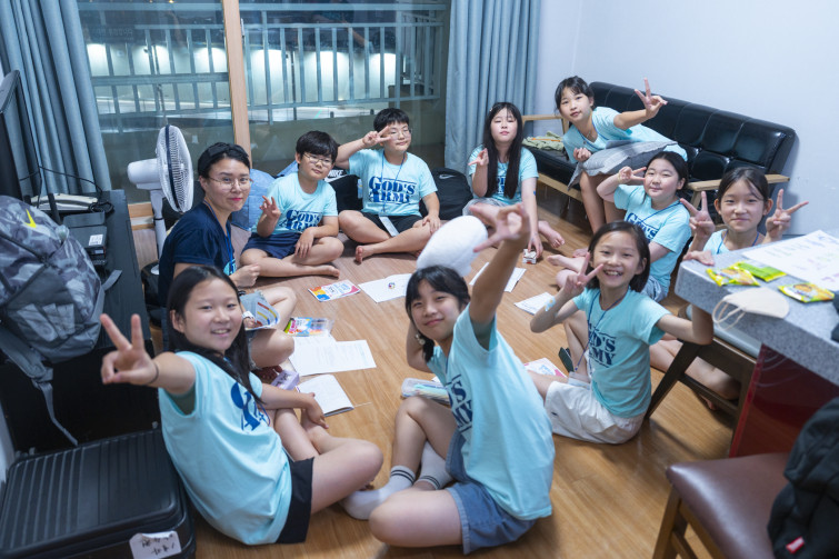 YTo1ODp7czo4OiJGaWxlTmFtZSI7czo0MDoiNWQ5ZWYzMzItMTQzZS00Njk4LThkMTEtNGJhMzE5NTE5ZDJhLmpwZyI7czoxMjoiRmlsZURhdGVUaW1lIjtpOjE3NTM3NjYyMDQ7czo4OiJGaWxlU2l6ZSI7aToxNDUyMDgxO3M6ODoiRmlsZVR5cGUiO2k6MjtzOjg6Ik1pbWVUeXBlIjtzOjEwOiJpbWFnZS9qcGVnIjtzOjEzOiJTZWN0aW9uc0ZvdW5kIjtzOjMwOiJBTllfVEFHLCBJRkQwLCBUSFVNQk5BSUwsIEVYSUYiO3M6ODoiQ09NUFVURUQiO2E6OTp7czo0OiJodG1sIjtzOjI2OiJ3aWR0aD0iMTY5MyIgaGVpZ2h0PSIxMTI5IiI7czo2OiJIZWlnaHQiO2k6MTEyOTtzOjU6IldpZHRoIjtpOjE2OTM7czo3OiJJc0NvbG9yIjtpOjE7czoxNzoiQnl0ZU9yZGVyTW90b3JvbGEiO2k6MDtzOjE1OiJBcGVydHVyZUZOdW1iZXIiO3M6NToiZi8yLjgiO3M6OToiQ29weXJpZ2h0IjtzOjQ6IllBQkMiO3M6MTg6IlRodW1ibmFpbC5GaWxlVHlwZSI7aToyO3M6MTg6IlRodW1ibmFpbC5NaW1lVHlwZSI7czoxMDoiaW1hZ2UvanBlZyI7fXM6NDoiTWFrZSI7czo0OiJTT05ZIjtzOjU6Ik1vZGVsIjtzOjg6IklMQ0UtN000IjtzOjExOiJYUmVzb2x1dGlvbiI7czo1OiIyNDAvMSI7czoxMToiWVJlc29sdXRpb24iO3M6NToiMjQwLzEiO3M6MTQ6IlJlc29sdXRpb25Vbml0IjtpOjI7czo4OiJTb2Z0d2FyZSI7czo1MDoiQWRvYmUgUGhvdG9zaG9wIExpZ2h0cm9vbSBDbGFzc2ljIDE0LjQgKE1hY2ludG9zaCkiO3M6ODoiRGF0ZVRpbWUiO3M6MTk6IjIwMjU6MDc6MjkgMTQ6MTE6NTkiO3M6NjoiQXJ0aXN0IjtzOjc6IllBQkNfU0ciO3M6OToiQ29weXJpZ2h0IjtzOjQ6IllBQkMiO3M6MTY6IkV4aWZfSUZEX1BvaW50ZXIiO2k6MjUyO3M6OToiVEhVTUJOQUlMIjthOjY6e3M6MTE6IkNvbXByZXNzaW9uIjtpOjY7czoxMToiWFJlc29sdXRpb24iO3M6NDoiNzIvMSI7czoxMToiWVJlc29sdXRpb24iO3M6NDoiNzIvMSI7czoxNDoiUmVzb2x1dGlvblVuaXQiO2k6MjtzOjIxOiJKUEVHSW50ZXJjaGFuZ2VGb3JtYXQiO2k6MTAzODtzOjI3OiJKUEVHSW50ZXJjaGFuZ2VGb3JtYXRMZW5ndGgiO2k6MjA1MzA7fXM6MTI6IkV4cG9zdXJlVGltZSI7czo0OiIxLzYwIjtzOjc6IkZOdW1iZXIiO3M6NToiMjgvMTAiO3M6MTU6IkV4cG9zdXJlUHJvZ3JhbSI7aToxO3M6MTU6IklTT1NwZWVkUmF0aW5ncyI7aTo0MDA7czoxOToiVW5kZWZpbmVkVGFnOjB4ODgzMCI7aToyO3M6MTk6IlVuZGVmaW5lZFRhZzoweDg4MzIiO2k6NDAwO3M6MTE6IkV4aWZWZXJzaW9uIjtzOjQ6IjAyMzIiO3M6MTY6IkRhdGVUaW1lT3JpZ2luYWwiO3M6MTk6IjIwMjU6MDc6MjYgMjA6MTg6NDUiO3M6MTc6IkRhdGVUaW1lRGlnaXRpemVkIjtzOjE5OiIyMDI1OjA3OjI2IDIwOjE4OjQ1IjtzOjE5OiJVbmRlZmluZWRUYWc6MHg5MDEwIjtzOjY6IiswOTowMCI7czoxOToiVW5kZWZpbmVkVGFnOjB4OTAxMSI7czo2OiIrMDk6MDAiO3M6MTk6IlVuZGVmaW5lZFRhZzoweDkwMTIiO3M6NjoiKzA5OjAwIjtzOjE3OiJTaHV0dGVyU3BlZWRWYWx1ZSI7czoxNToiNTkwNjg5MS8xMDAwMDAwIjtzOjEzOiJBcGVydHVyZVZhbHVlIjtzOjE1OiIyOTcwODU0LzEwMDAwMDAiO3M6MTU6IkJyaWdodG5lc3NWYWx1ZSI7czo4OiIzODQvMjU2MCI7czoxNzoiRXhwb3N1cmVCaWFzVmFsdWUiO3M6NDoiMC8xMCI7czoxNjoiTWF4QXBlcnR1cmVWYWx1ZSI7czo3OiI3NjAvMjU2IjtzOjEyOiJNZXRlcmluZ01vZGUiO2k6NTtzOjExOiJMaWdodFNvdXJjZSI7aTowO3M6NToiRmxhc2giO2k6MTU7czoxMToiRm9jYWxMZW5ndGgiO3M6NjoiMjcwLzEwIjtzOjE4OiJTdWJTZWNUaW1lT3JpZ2luYWwiO3M6MzoiMzQxIjtzOjE5OiJTdWJTZWNUaW1lRGlnaXRpemVkIjtzOjM6IjM0MSI7czoxMDoiQ29sb3JTcGFjZSI7aTo2NTUzNTtzOjIxOiJGb2NhbFBsYW5lWFJlc29sdXRpb24iO3M6MTQ6IjY0NDQ5MzM5LzMyNzY4IjtzOjIxOiJGb2NhbFBsYW5lWVJlc29sdXRpb24iO3M6MTQ6IjY0NDQ5MzM5LzMyNzY4IjtzOjI0OiJGb2NhbFBsYW5lUmVzb2x1dGlvblVuaXQiO2k6MztzOjEwOiJGaWxlU291cmNlIjtzOjE6IgMiO3M6OToiU2NlbmVUeXBlIjtzOjE6IgEiO3M6MTQ6IkN1c3RvbVJlbmRlcmVkIjtpOjA7czoxMjoiRXhwb3N1cmVNb2RlIjtpOjE7czoxMjoiV2hpdGVCYWxhbmNlIjtpOjE7czoxNjoiRGlnaXRhbFpvb21SYXRpbyI7czo1OiIxNi8xNiI7czoyMToiRm9jYWxMZW5ndGhJbjM1bW1GaWxtIjtpOjI3O3M6MTY6IlNjZW5lQ2FwdHVyZVR5cGUiO2k6MDtzOjg6IkNvbnRyYXN0IjtpOjA7czoxMDoiU2F0dXJhdGlvbiI7aTowO3M6OToiU2hhcnBuZXNzIjtpOjA7czoxOToiVW5kZWZpbmVkVGFnOjB4QTQzMiI7YTo0OntpOjA7czo2OiIyNDAvMTAiO2k6MTtzOjY6IjcwMC8xMCI7aToyO3M6NToiMjgvMTAiO2k6MztzOjU6IjI4LzEwIjt9czoxOToiVW5kZWZpbmVkVGFnOjB4QTQzNCI7czoyMToiRkUgMjQtNzBtbSBGMi44IEdNIElJIjt9