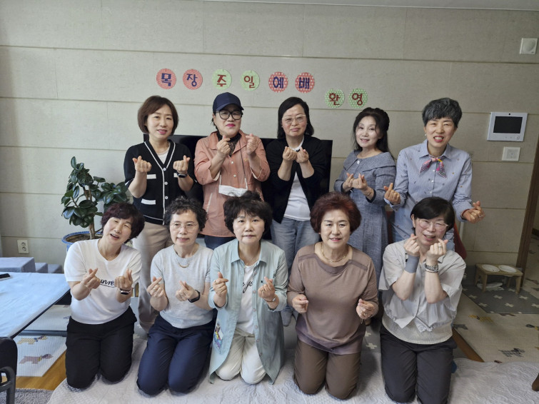 YToxNzp7czo4OiJGaWxlTmFtZSI7czo0MDoiNWViNmZmNmYtMDY3MC00ZWVmLTg5ZWEtYTQ5ZWUxZjc0YmQxLmpwZyI7czoxMjoiRmlsZURhdGVUaW1lIjtpOjE3NDgzMTI4Mzg7czo4OiJGaWxlU2l6ZSI7aToxNTUyOTc5O3M6ODoiRmlsZVR5cGUiO2k6MjtzOjg6Ik1pbWVUeXBlIjtzOjEwOiJpbWFnZS9qcGVnIjtzOjEzOiJTZWN0aW9uc0ZvdW5kIjtzOjMwOiJBTllfVEFHLCBJRkQwLCBUSFVNQk5BSUwsIEVYSUYiO3M6ODoiQ09NUFVURUQiO2E6Nzp7czo0OiJodG1sIjtzOjI2OiJ3aWR0aD0iMjAwMCIgaGVpZ2h0PSIxNTAwIiI7czo2OiJIZWlnaHQiO2k6MTUwMDtzOjU6IldpZHRoIjtpOjIwMDA7czo3OiJJc0NvbG9yIjtpOjE7czoxNzoiQnl0ZU9yZGVyTW90b3JvbGEiO2k6MDtzOjE4OiJUaHVtYm5haWwuRmlsZVR5cGUiO2k6MjtzOjE4OiJUaHVtYm5haWwuTWltZVR5cGUiO3M6MTA6ImltYWdlL2pwZWciO31zOjExOiJYUmVzb2x1dGlvbiI7czo1OiIyNDAvMSI7czoxMToiWVJlc29sdXRpb24iO3M6NToiMjQwLzEiO3M6MTQ6IlJlc29sdXRpb25Vbml0IjtpOjI7czo4OiJTb2Z0d2FyZSI7czo1MjoiQWRvYmUgUGhvdG9zaG9wIExpZ2h0cm9vbSBDbGFzc2ljIDE0LjMuMSAoTWFjaW50b3NoKSI7czo4OiJEYXRlVGltZSI7czoxOToiMjAyNTowNToyNyAxMToyNjowMSI7czoxNjoiRXhpZl9JRkRfUG9pbnRlciI7aToxNzY7czo5OiJUSFVNQk5BSUwiO2E6Njp7czoxMToiQ29tcHJlc3Npb24iO2k6NjtzOjExOiJYUmVzb2x1dGlvbiI7czo0OiI3Mi8xIjtzOjExOiJZUmVzb2x1dGlvbiI7czo0OiI3Mi8xIjtzOjE0OiJSZXNvbHV0aW9uVW5pdCI7aToyO3M6MjE6IkpQRUdJbnRlcmNoYW5nZUZvcm1hdCI7aTozMjA7czoyNzoiSlBFR0ludGVyY2hhbmdlRm9ybWF0TGVuZ3RoIjtpOjE3MTk3O31zOjExOiJFeGlmVmVyc2lvbiI7czo0OiIwMjMxIjtzOjE5OiJVbmRlZmluZWRUYWc6MHg5MDEwIjtzOjY6IiswOTowMCI7czoxMDoiQ29sb3JTcGFjZSI7aTo2NTUzNTt9