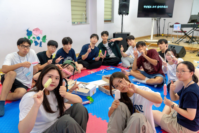 YTo1NDp7czo4OiJGaWxlTmFtZSI7czo0MDoiNjU5MjYyNDktNjEyNS00ZDVhLTkxMDYtN2UwNjAwNDcyNzU0LmpwZyI7czoxMjoiRmlsZURhdGVUaW1lIjtpOjE3MjI4NTg3OTk7czo4OiJGaWxlU2l6ZSI7aTozMDc3MDg1O3M6ODoiRmlsZVR5cGUiO2k6MjtzOjg6Ik1pbWVUeXBlIjtzOjEwOiJpbWFnZS9qcGVnIjtzOjEzOiJTZWN0aW9uc0ZvdW5kIjtzOjMwOiJBTllfVEFHLCBJRkQwLCBUSFVNQk5BSUwsIEVYSUYiO3M6ODoiQ09NUFVURUQiO2E6ODp7czo0OiJodG1sIjtzOjI2OiJ3aWR0aD0iNjAwMCIgaGVpZ2h0PSI0MDAwIiI7czo2OiJIZWlnaHQiO2k6NDAwMDtzOjU6IldpZHRoIjtpOjYwMDA7czo3OiJJc0NvbG9yIjtpOjE7czoxNzoiQnl0ZU9yZGVyTW90b3JvbGEiO2k6MDtzOjE1OiJBcGVydHVyZUZOdW1iZXIiO3M6NToiZi80LjAiO3M6MTg6IlRodW1ibmFpbC5GaWxlVHlwZSI7aToyO3M6MTg6IlRodW1ibmFpbC5NaW1lVHlwZSI7czoxMDoiaW1hZ2UvanBlZyI7fXM6NDoiTWFrZSI7czo0OiJTT05ZIjtzOjU6Ik1vZGVsIjtzOjk6IklMQ0UtNjQwMCI7czoxMToiWFJlc29sdXRpb24iO3M6NToiMjQwLzEiO3M6MTE6IllSZXNvbHV0aW9uIjtzOjU6IjI0MC8xIjtzOjE0OiJSZXNvbHV0aW9uVW5pdCI7aToyO3M6ODoiU29mdHdhcmUiO3M6NTA6IkFkb2JlIFBob3Rvc2hvcCBMaWdodHJvb20gQ2xhc3NpYyAxMy40IChNYWNpbnRvc2gpIjtzOjg6IkRhdGVUaW1lIjtzOjE5OiIyMDI0OjA4OjA1IDIwOjI3OjQ4IjtzOjE2OiJFeGlmX0lGRF9Qb2ludGVyIjtpOjIxNDtzOjk6IlRIVU1CTkFJTCI7YTo2OntzOjExOiJDb21wcmVzc2lvbiI7aTo2O3M6MTE6IlhSZXNvbHV0aW9uIjtzOjQ6IjcyLzEiO3M6MTE6IllSZXNvbHV0aW9uIjtzOjQ6IjcyLzEiO3M6MTQ6IlJlc29sdXRpb25Vbml0IjtpOjI7czoyMToiSlBFR0ludGVyY2hhbmdlRm9ybWF0IjtpOjk3ODtzOjI3OiJKUEVHSW50ZXJjaGFuZ2VGb3JtYXRMZW5ndGgiO2k6MjA5ODk7fXM6MTI6IkV4cG9zdXJlVGltZSI7czo1OiIxLzE2MCI7czo3OiJGTnVtYmVyIjtzOjM6IjQvMSI7czoxNToiRXhwb3N1cmVQcm9ncmFtIjtpOjI7czoxNToiSVNPU3BlZWRSYXRpbmdzIjtpOjgwMDtzOjE5OiJVbmRlZmluZWRUYWc6MHg4ODMwIjtpOjI7czoxOToiVW5kZWZpbmVkVGFnOjB4ODgzMiI7aTo4MDA7czoxMToiRXhpZlZlcnNpb24iO3M6NDoiMDIzMSI7czoxNjoiRGF0ZVRpbWVPcmlnaW5hbCI7czoxOToiMjAyNDowNzoyNyAxMjo0NzozMyI7czoxNzoiRGF0ZVRpbWVEaWdpdGl6ZWQiO3M6MTk6IjIwMjQ6MDc6MjcgMTI6NDc6MzMiO3M6MTk6IlVuZGVmaW5lZFRhZzoweDkwMTAiO3M6NjoiKzA5OjAwIjtzOjE5OiJVbmRlZmluZWRUYWc6MHg5MDExIjtzOjY6IiswOTowMCI7czoxOToiVW5kZWZpbmVkVGFnOjB4OTAxMiI7czo2OiIrMDk6MDAiO3M6MTc6IlNodXR0ZXJTcGVlZFZhbHVlIjtzOjE1OiI3MzIxOTI4LzEwMDAwMDAiO3M6MTM6IkFwZXJ0dXJlVmFsdWUiO3M6MzoiNC8xIjtzOjE1OiJCcmlnaHRuZXNzVmFsdWUiO3M6OToiOTg0NC8yNTYwIjtzOjE3OiJFeHBvc3VyZUJpYXNWYWx1ZSI7czo0OiIwLzEwIjtzOjE2OiJNYXhBcGVydHVyZVZhbHVlIjtzOjg6IjEwMjQvMjU2IjtzOjEyOiJNZXRlcmluZ01vZGUiO2k6NTtzOjExOiJMaWdodFNvdXJjZSI7aTowO3M6NToiRmxhc2giO2k6MTY7czoxMToiRm9jYWxMZW5ndGgiO3M6NjoiMjAwLzEwIjtzOjEwOiJDb2xvclNwYWNlIjtpOjE7czoyMToiRm9jYWxQbGFuZVhSZXNvbHV0aW9uIjtzOjE0OiI4MzY2Mjk3OS8zMjc2OCI7czoyMToiRm9jYWxQbGFuZVlSZXNvbHV0aW9uIjtzOjE0OiI4MzY2Mjk3OS8zMjc2OCI7czoyNDoiRm9jYWxQbGFuZVJlc29sdXRpb25Vbml0IjtpOjM7czoxMDoiRmlsZVNvdXJjZSI7czoxOiIDIjtzOjk6IlNjZW5lVHlwZSI7czoxOiIBIjtzOjE0OiJDdXN0b21SZW5kZXJlZCI7aTowO3M6MTI6IkV4cG9zdXJlTW9kZSI7aTowO3M6MTI6IldoaXRlQmFsYW5jZSI7aTowO3M6MTY6IkRpZ2l0YWxab29tUmF0aW8iO3M6NToiMTYvMTYiO3M6MjE6IkZvY2FsTGVuZ3RoSW4zNW1tRmlsbSI7aTozMDtzOjE2OiJTY2VuZUNhcHR1cmVUeXBlIjtpOjA7czo4OiJDb250cmFzdCI7aTowO3M6MTA6IlNhdHVyYXRpb24iO2k6MDtzOjk6IlNoYXJwbmVzcyI7aTowO3M6MTk6IlVuZGVmaW5lZFRhZzoweEE0MzIiO2E6NDp7aTowO3M6NjoiMTgwLzEwIjtpOjE7czo3OiIxMDUwLzEwIjtpOjI7czo1OiI0MC8xMCI7aTozO3M6NToiNDAvMTAiO31zOjE5OiJVbmRlZmluZWRUYWc6MHhBNDM0IjtzOjIyOiJFIFBaIDE4LTEwNW1tIEY0IEcgT1NTIjt9