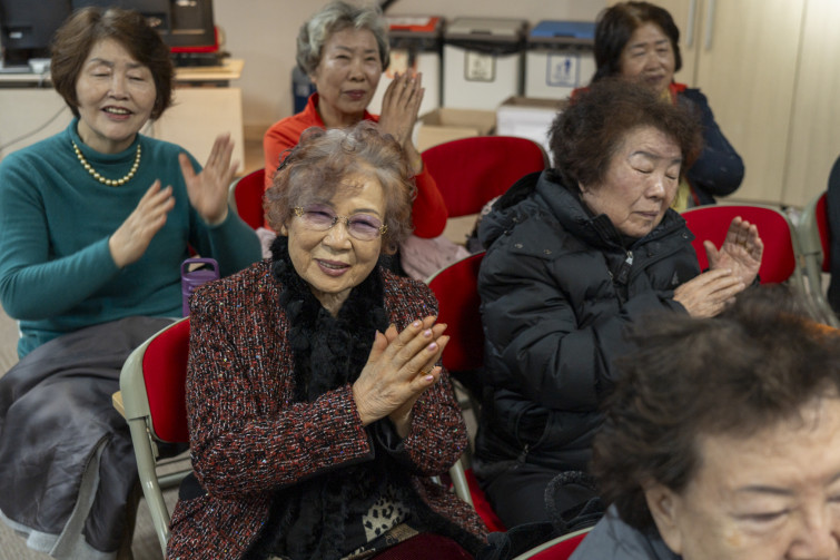 YTo1ODp7czo4OiJGaWxlTmFtZSI7czo0MDoiNjgyOGQ3ODYtMmFmYi00Y2M2LTk5NDItYmQxNmE3MzUyYjRkLmpwZyI7czoxMjoiRmlsZURhdGVUaW1lIjtpOjE3NjQzMTg1NzA7czo4OiJGaWxlU2l6ZSI7aToxNDY4Mjk1O3M6ODoiRmlsZVR5cGUiO2k6MjtzOjg6Ik1pbWVUeXBlIjtzOjEwOiJpbWFnZS9qcGVnIjtzOjEzOiJTZWN0aW9uc0ZvdW5kIjtzOjMwOiJBTllfVEFHLCBJRkQwLCBUSFVNQk5BSUwsIEVYSUYiO3M6ODoiQ09NUFVURUQiO2E6OTp7czo0OiJodG1sIjtzOjI2OiJ3aWR0aD0iMTc0MyIgaGVpZ2h0PSIxMTYyIiI7czo2OiJIZWlnaHQiO2k6MTE2MjtzOjU6IldpZHRoIjtpOjE3NDM7czo3OiJJc0NvbG9yIjtpOjE7czoxNzoiQnl0ZU9yZGVyTW90b3JvbGEiO2k6MDtzOjE1OiJBcGVydHVyZUZOdW1iZXIiO3M6NToiZi80LjAiO3M6OToiQ29weXJpZ2h0IjtzOjQ6IllBQkMiO3M6MTg6IlRodW1ibmFpbC5GaWxlVHlwZSI7aToyO3M6MTg6IlRodW1ibmFpbC5NaW1lVHlwZSI7czoxMDoiaW1hZ2UvanBlZyI7fXM6NDoiTWFrZSI7czo0OiJTT05ZIjtzOjU6Ik1vZGVsIjtzOjg6IklMQ0UtN000IjtzOjExOiJYUmVzb2x1dGlvbiI7czo1OiIyNDAvMSI7czoxMToiWVJlc29sdXRpb24iO3M6NToiMjQwLzEiO3M6MTQ6IlJlc29sdXRpb25Vbml0IjtpOjI7czo4OiJTb2Z0d2FyZSI7czo1MjoiQWRvYmUgUGhvdG9zaG9wIExpZ2h0cm9vbSBDbGFzc2ljIDE1LjAuMSAoTWFjaW50b3NoKSI7czo4OiJEYXRlVGltZSI7czoxOToiMjAyNToxMToyOCAxNzowMjoxMiI7czo2OiJBcnRpc3QiO3M6NzoiWUFCQ19TRyI7czo5OiJDb3B5cmlnaHQiO3M6NDoiWUFCQyI7czoxNjoiRXhpZl9JRkRfUG9pbnRlciI7aToyNTQ7czo5OiJUSFVNQk5BSUwiO2E6Njp7czoxMToiQ29tcHJlc3Npb24iO2k6NjtzOjExOiJYUmVzb2x1dGlvbiI7czo0OiI3Mi8xIjtzOjExOiJZUmVzb2x1dGlvbiI7czo0OiI3Mi8xIjtzOjE0OiJSZXNvbHV0aW9uVW5pdCI7aToyO3M6MjE6IkpQRUdJbnRlcmNoYW5nZUZvcm1hdCI7aToxMDQwO3M6Mjc6IkpQRUdJbnRlcmNoYW5nZUZvcm1hdExlbmd0aCI7aToxNjUxNTt9czoxMjoiRXhwb3N1cmVUaW1lIjtzOjU6IjEvMTAwIjtzOjc6IkZOdW1iZXIiO3M6MzoiNC8xIjtzOjE1OiJFeHBvc3VyZVByb2dyYW0iO2k6MTtzOjE1OiJJU09TcGVlZFJhdGluZ3MiO2k6MzIwO3M6MTk6IlVuZGVmaW5lZFRhZzoweDg4MzAiO2k6MjtzOjE5OiJVbmRlZmluZWRUYWc6MHg4ODMyIjtpOjMyMDtzOjExOiJFeGlmVmVyc2lvbiI7czo0OiIwMjMyIjtzOjE2OiJEYXRlVGltZU9yaWdpbmFsIjtzOjE5OiIyMDI1OjExOjI4IDEwOjQ1OjExIjtzOjE3OiJEYXRlVGltZURpZ2l0aXplZCI7czoxOToiMjAyNToxMToyOCAxMDo0NToxMSI7czoxOToiVW5kZWZpbmVkVGFnOjB4OTAxMCI7czo2OiIrMDk6MDAiO3M6MTk6IlVuZGVmaW5lZFRhZzoweDkwMTEiO3M6NjoiKzA5OjAwIjtzOjE5OiJVbmRlZmluZWRUYWc6MHg5MDEyIjtzOjY6IiswOTowMCI7czoxNzoiU2h1dHRlclNwZWVkVmFsdWUiO3M6MTU6IjY2NDM4NTYvMTAwMDAwMCI7czoxMzoiQXBlcnR1cmVWYWx1ZSI7czozOiI0LzEiO3M6MTU6IkJyaWdodG5lc3NWYWx1ZSI7czo5OiIxNzU0LzI1NjAiO3M6MTc6IkV4cG9zdXJlQmlhc1ZhbHVlIjtzOjQ6IjAvMTAiO3M6MTY6Ik1heEFwZXJ0dXJlVmFsdWUiO3M6ODoiMTAyNC8yNTYiO3M6MTI6Ik1ldGVyaW5nTW9kZSI7aTo1O3M6MTE6IkxpZ2h0U291cmNlIjtpOjA7czo1OiJGbGFzaCI7aToxNjtzOjExOiJGb2NhbExlbmd0aCI7czo2OiI0NDAvMTAiO3M6MTg6IlN1YlNlY1RpbWVPcmlnaW5hbCI7czozOiI1NTYiO3M6MTk6IlN1YlNlY1RpbWVEaWdpdGl6ZWQiO3M6MzoiNTU2IjtzOjEwOiJDb2xvclNwYWNlIjtpOjY1NTM1O3M6MjE6IkZvY2FsUGxhbmVYUmVzb2x1dGlvbiI7czoxNDoiNjQ0NDkzMzkvMzI3NjgiO3M6MjE6IkZvY2FsUGxhbmVZUmVzb2x1dGlvbiI7czoxNDoiNjQ0NDkzMzkvMzI3NjgiO3M6MjQ6IkZvY2FsUGxhbmVSZXNvbHV0aW9uVW5pdCI7aTozO3M6MTA6IkZpbGVTb3VyY2UiO3M6MToiAyI7czo5OiJTY2VuZVR5cGUiO3M6MToiASI7czoxNDoiQ3VzdG9tUmVuZGVyZWQiO2k6MDtzOjEyOiJFeHBvc3VyZU1vZGUiO2k6MTtzOjEyOiJXaGl0ZUJhbGFuY2UiO2k6MTtzOjE2OiJEaWdpdGFsWm9vbVJhdGlvIjtzOjU6IjE2LzE2IjtzOjIxOiJGb2NhbExlbmd0aEluMzVtbUZpbG0iO2k6NDQ7czoxNjoiU2NlbmVDYXB0dXJlVHlwZSI7aTowO3M6ODoiQ29udHJhc3QiO2k6MDtzOjEwOiJTYXR1cmF0aW9uIjtpOjA7czo5OiJTaGFycG5lc3MiO2k6MDtzOjE5OiJVbmRlZmluZWRUYWc6MHhBNDMyIjthOjQ6e2k6MDtzOjY6IjI0MC8xMCI7aToxO3M6NzoiMTA1MC8xMCI7aToyO3M6NToiNDAvMTAiO2k6MztzOjU6IjQwLzEwIjt9czoxOToiVW5kZWZpbmVkVGFnOjB4QTQzNCI7czoyMDoiRkUgMjQtMTA1bW0gRjQgRyBPU1MiO30=