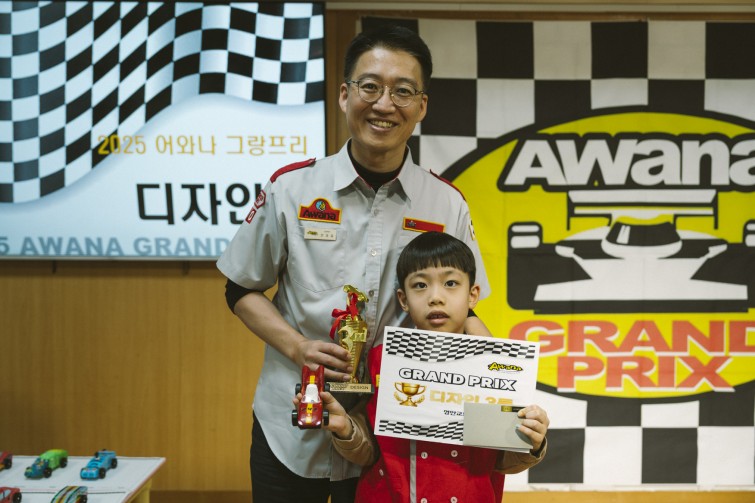 YTo1ODp7czo4OiJGaWxlTmFtZSI7czo0MDoiNmQxNDg3ZjAtMjFiMS00YjE2LWJlMGEtNDUxOTYxZGE3NDk4LmpwZyI7czoxMjoiRmlsZURhdGVUaW1lIjtpOjE3NjUwNzg5NTE7czo4OiJGaWxlU2l6ZSI7aToxNDEwMTU3O3M6ODoiRmlsZVR5cGUiO2k6MjtzOjg6Ik1pbWVUeXBlIjtzOjEwOiJpbWFnZS9qcGVnIjtzOjEzOiJTZWN0aW9uc0ZvdW5kIjtzOjMwOiJBTllfVEFHLCBJRkQwLCBUSFVNQk5BSUwsIEVYSUYiO3M6ODoiQ09NUFVURUQiO2E6OTp7czo0OiJodG1sIjtzOjI2OiJ3aWR0aD0iMTc1MiIgaGVpZ2h0PSIxMTY4IiI7czo2OiJIZWlnaHQiO2k6MTE2ODtzOjU6IldpZHRoIjtpOjE3NTI7czo3OiJJc0NvbG9yIjtpOjE7czoxNzoiQnl0ZU9yZGVyTW90b3JvbGEiO2k6MDtzOjE1OiJBcGVydHVyZUZOdW1iZXIiO3M6NToiZi8yLjgiO3M6OToiQ29weXJpZ2h0IjtzOjQ6IllBQkMiO3M6MTg6IlRodW1ibmFpbC5GaWxlVHlwZSI7aToyO3M6MTg6IlRodW1ibmFpbC5NaW1lVHlwZSI7czoxMDoiaW1hZ2UvanBlZyI7fXM6NDoiTWFrZSI7czo0OiJTT05ZIjtzOjU6Ik1vZGVsIjtzOjg6IklMQ0UtN000IjtzOjExOiJYUmVzb2x1dGlvbiI7czo1OiIyNDAvMSI7czoxMToiWVJlc29sdXRpb24iO3M6NToiMjQwLzEiO3M6MTQ6IlJlc29sdXRpb25Vbml0IjtpOjI7czo4OiJTb2Z0d2FyZSI7czo1MjoiQWRvYmUgUGhvdG9zaG9wIExpZ2h0cm9vbSBDbGFzc2ljIDE1LjAuMSAoTWFjaW50b3NoKSI7czo4OiJEYXRlVGltZSI7czoxOToiMjAyNToxMjowNyAxMjozNzozNCI7czo2OiJBcnRpc3QiO3M6NzoiWUFCQ19TRyI7czo5OiJDb3B5cmlnaHQiO3M6NDoiWUFCQyI7czoxNjoiRXhpZl9JRkRfUG9pbnRlciI7aToyNTQ7czo5OiJUSFVNQk5BSUwiO2E6Njp7czoxMToiQ29tcHJlc3Npb24iO2k6NjtzOjExOiJYUmVzb2x1dGlvbiI7czo0OiI3Mi8xIjtzOjExOiJZUmVzb2x1dGlvbiI7czo0OiI3Mi8xIjtzOjE0OiJSZXNvbHV0aW9uVW5pdCI7aToyO3M6MjE6IkpQRUdJbnRlcmNoYW5nZUZvcm1hdCI7aToxMDQwO3M6Mjc6IkpQRUdJbnRlcmNoYW5nZUZvcm1hdExlbmd0aCI7aToyMDgwODt9czoxMjoiRXhwb3N1cmVUaW1lIjtzOjQ6IjEvNjAiO3M6NzoiRk51bWJlciI7czo1OiIyOC8xMCI7czoxNToiRXhwb3N1cmVQcm9ncmFtIjtpOjE7czoxNToiSVNPU3BlZWRSYXRpbmdzIjtpOjgwO3M6MTk6IlVuZGVmaW5lZFRhZzoweDg4MzAiO2k6MjtzOjE5OiJVbmRlZmluZWRUYWc6MHg4ODMyIjtpOjgwO3M6MTE6IkV4aWZWZXJzaW9uIjtzOjQ6IjAyMzIiO3M6MTY6IkRhdGVUaW1lT3JpZ2luYWwiO3M6MTk6IjIwMjU6MTI6MDYgMTE6NTE6NTkiO3M6MTc6IkRhdGVUaW1lRGlnaXRpemVkIjtzOjE5OiIyMDI1OjEyOjA2IDExOjUxOjU5IjtzOjE5OiJVbmRlZmluZWRUYWc6MHg5MDEwIjtzOjY6IiswOTowMCI7czoxOToiVW5kZWZpbmVkVGFnOjB4OTAxMSI7czo2OiIrMDk6MDAiO3M6MTk6IlVuZGVmaW5lZFRhZzoweDkwMTIiO3M6NjoiKzA5OjAwIjtzOjE3OiJTaHV0dGVyU3BlZWRWYWx1ZSI7czoxNToiNTkwNjg5MS8xMDAwMDAwIjtzOjEzOiJBcGVydHVyZVZhbHVlIjtzOjE1OiIyOTcwODU0LzEwMDAwMDAiO3M6MTU6IkJyaWdodG5lc3NWYWx1ZSI7czoxMDoiMTA1MjQvMjU2MCI7czoxNzoiRXhwb3N1cmVCaWFzVmFsdWUiO3M6NDoiMC8xMCI7czoxNjoiTWF4QXBlcnR1cmVWYWx1ZSI7czo3OiI3NjAvMjU2IjtzOjEyOiJNZXRlcmluZ01vZGUiO2k6NTtzOjExOiJMaWdodFNvdXJjZSI7aTowO3M6NToiRmxhc2giO2k6MTM7czoxMToiRm9jYWxMZW5ndGgiO3M6NjoiMzMwLzEwIjtzOjE4OiJTdWJTZWNUaW1lT3JpZ2luYWwiO3M6MzoiMDM1IjtzOjE5OiJTdWJTZWNUaW1lRGlnaXRpemVkIjtzOjM6IjAzNSI7czoxMDoiQ29sb3JTcGFjZSI7aTo2NTUzNTtzOjIxOiJGb2NhbFBsYW5lWFJlc29sdXRpb24iO3M6MTQ6IjY0NDQ5MzM5LzMyNzY4IjtzOjIxOiJGb2NhbFBsYW5lWVJlc29sdXRpb24iO3M6MTQ6IjY0NDQ5MzM5LzMyNzY4IjtzOjI0OiJGb2NhbFBsYW5lUmVzb2x1dGlvblVuaXQiO2k6MztzOjEwOiJGaWxlU291cmNlIjtzOjE6IgMiO3M6OToiU2NlbmVUeXBlIjtzOjE6IgEiO3M6MTQ6IkN1c3RvbVJlbmRlcmVkIjtpOjA7czoxMjoiRXhwb3N1cmVNb2RlIjtpOjE7czoxMjoiV2hpdGVCYWxhbmNlIjtpOjE7czoxNjoiRGlnaXRhbFpvb21SYXRpbyI7czo1OiIxNi8xNiI7czoyMToiRm9jYWxMZW5ndGhJbjM1bW1GaWxtIjtpOjMzO3M6MTY6IlNjZW5lQ2FwdHVyZVR5cGUiO2k6MDtzOjg6IkNvbnRyYXN0IjtpOjA7czoxMDoiU2F0dXJhdGlvbiI7aTowO3M6OToiU2hhcnBuZXNzIjtpOjA7czoxOToiVW5kZWZpbmVkVGFnOjB4QTQzMiI7YTo0OntpOjA7czo2OiIyNDAvMTAiO2k6MTtzOjY6IjcwMC8xMCI7aToyO3M6NToiMjgvMTAiO2k6MztzOjU6IjI4LzEwIjt9czoxOToiVW5kZWZpbmVkVGFnOjB4QTQzNCI7czoyMToiRkUgMjQtNzBtbSBGMi44IEdNIElJIjt9