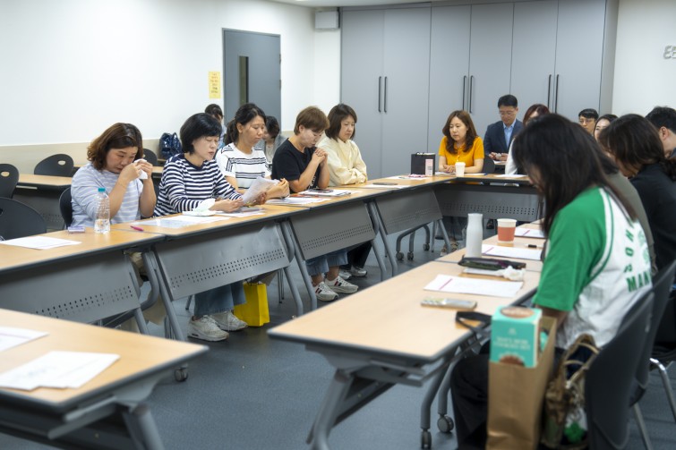 YTo1ODp7czo4OiJGaWxlTmFtZSI7czo0MDoiNmZjZjJjMjUtMjliNi00ZjQzLTk4YjItOWEzNzlkMmUwMmFjLmpwZyI7czoxMjoiRmlsZURhdGVUaW1lIjtpOjE3NDkzNjkwODQ7czo4OiJGaWxlU2l6ZSI7aToxMzM0NDA1O3M6ODoiRmlsZVR5cGUiO2k6MjtzOjg6Ik1pbWVUeXBlIjtzOjEwOiJpbWFnZS9qcGVnIjtzOjEzOiJTZWN0aW9uc0ZvdW5kIjtzOjMwOiJBTllfVEFHLCBJRkQwLCBUSFVNQk5BSUwsIEVYSUYiO3M6ODoiQ09NUFVURUQiO2E6OTp7czo0OiJodG1sIjtzOjI2OiJ3aWR0aD0iMTc1MiIgaGVpZ2h0PSIxMTY4IiI7czo2OiJIZWlnaHQiO2k6MTE2ODtzOjU6IldpZHRoIjtpOjE3NTI7czo3OiJJc0NvbG9yIjtpOjE7czoxNzoiQnl0ZU9yZGVyTW90b3JvbGEiO2k6MDtzOjE1OiJBcGVydHVyZUZOdW1iZXIiO3M6NToiZi8yLjgiO3M6OToiQ29weXJpZ2h0IjtzOjQ6IllBQkMiO3M6MTg6IlRodW1ibmFpbC5GaWxlVHlwZSI7aToyO3M6MTg6IlRodW1ibmFpbC5NaW1lVHlwZSI7czoxMDoiaW1hZ2UvanBlZyI7fXM6NDoiTWFrZSI7czo0OiJTT05ZIjtzOjU6Ik1vZGVsIjtzOjg6IklMQ0UtN000IjtzOjExOiJYUmVzb2x1dGlvbiI7czo1OiIyNDAvMSI7czoxMToiWVJlc29sdXRpb24iO3M6NToiMjQwLzEiO3M6MTQ6IlJlc29sdXRpb25Vbml0IjtpOjI7czo4OiJTb2Z0d2FyZSI7czo1MjoiQWRvYmUgUGhvdG9zaG9wIExpZ2h0cm9vbSBDbGFzc2ljIDE0LjMuMSAoTWFjaW50b3NoKSI7czo4OiJEYXRlVGltZSI7czoxOToiMjAyNTowNjowOCAxNjoyMzowNyI7czo2OiJBcnRpc3QiO3M6NzoiWUFCQ19TRyI7czo5OiJDb3B5cmlnaHQiO3M6NDoiWUFCQyI7czoxNjoiRXhpZl9JRkRfUG9pbnRlciI7aToyNTQ7czo5OiJUSFVNQk5BSUwiO2E6Njp7czoxMToiQ29tcHJlc3Npb24iO2k6NjtzOjExOiJYUmVzb2x1dGlvbiI7czo0OiI3Mi8xIjtzOjExOiJZUmVzb2x1dGlvbiI7czo0OiI3Mi8xIjtzOjE0OiJSZXNvbHV0aW9uVW5pdCI7aToyO3M6MjE6IkpQRUdJbnRlcmNoYW5nZUZvcm1hdCI7aToxMDQwO3M6Mjc6IkpQRUdJbnRlcmNoYW5nZUZvcm1hdExlbmd0aCI7aToxNTg4OTt9czoxMjoiRXhwb3N1cmVUaW1lIjtzOjQ6IjEvNjAiO3M6NzoiRk51bWJlciI7czo1OiIyOC8xMCI7czoxNToiRXhwb3N1cmVQcm9ncmFtIjtpOjE7czoxNToiSVNPU3BlZWRSYXRpbmdzIjtpOjI1MDtzOjE5OiJVbmRlZmluZWRUYWc6MHg4ODMwIjtpOjI7czoxOToiVW5kZWZpbmVkVGFnOjB4ODgzMiI7aToyNTA7czoxMToiRXhpZlZlcnNpb24iO3M6NDoiMDIzMiI7czoxNjoiRGF0ZVRpbWVPcmlnaW5hbCI7czoxOToiMjAyNTowNjowNCAxMjowMDoxMyI7czoxNzoiRGF0ZVRpbWVEaWdpdGl6ZWQiO3M6MTk6IjIwMjU6MDY6MDQgMTI6MDA6MTMiO3M6MTk6IlVuZGVmaW5lZFRhZzoweDkwMTAiO3M6NjoiKzA5OjAwIjtzOjE5OiJVbmRlZmluZWRUYWc6MHg5MDExIjtzOjY6IiswOTowMCI7czoxOToiVW5kZWZpbmVkVGFnOjB4OTAxMiI7czo2OiIrMDk6MDAiO3M6MTc6IlNodXR0ZXJTcGVlZFZhbHVlIjtzOjE1OiI1OTA2ODkxLzEwMDAwMDAiO3M6MTM6IkFwZXJ0dXJlVmFsdWUiO3M6MTU6IjI5NzA4NTQvMTAwMDAwMCI7czoxNToiQnJpZ2h0bmVzc1ZhbHVlIjtzOjk6IjgzNTQvMjU2MCI7czoxNzoiRXhwb3N1cmVCaWFzVmFsdWUiO3M6NDoiMC8xMCI7czoxNjoiTWF4QXBlcnR1cmVWYWx1ZSI7czo3OiI3NjAvMjU2IjtzOjEyOiJNZXRlcmluZ01vZGUiO2k6NTtzOjExOiJMaWdodFNvdXJjZSI7aTowO3M6NToiRmxhc2giO2k6MTM7czoxMToiRm9jYWxMZW5ndGgiO3M6NjoiNDgwLzEwIjtzOjE4OiJTdWJTZWNUaW1lT3JpZ2luYWwiO3M6MzoiMjgwIjtzOjE5OiJTdWJTZWNUaW1lRGlnaXRpemVkIjtzOjM6IjI4MCI7czoxMDoiQ29sb3JTcGFjZSI7aTo2NTUzNTtzOjIxOiJGb2NhbFBsYW5lWFJlc29sdXRpb24iO3M6MTQ6IjY0NDQ5MzM5LzMyNzY4IjtzOjIxOiJGb2NhbFBsYW5lWVJlc29sdXRpb24iO3M6MTQ6IjY0NDQ5MzM5LzMyNzY4IjtzOjI0OiJGb2NhbFBsYW5lUmVzb2x1dGlvblVuaXQiO2k6MztzOjEwOiJGaWxlU291cmNlIjtzOjE6IgMiO3M6OToiU2NlbmVUeXBlIjtzOjE6IgEiO3M6MTQ6IkN1c3RvbVJlbmRlcmVkIjtpOjA7czoxMjoiRXhwb3N1cmVNb2RlIjtpOjE7czoxMjoiV2hpdGVCYWxhbmNlIjtpOjE7czoxNjoiRGlnaXRhbFpvb21SYXRpbyI7czo1OiIxNi8xNiI7czoyMToiRm9jYWxMZW5ndGhJbjM1bW1GaWxtIjtpOjQ4O3M6MTY6IlNjZW5lQ2FwdHVyZVR5cGUiO2k6MDtzOjg6IkNvbnRyYXN0IjtpOjA7czoxMDoiU2F0dXJhdGlvbiI7aTowO3M6OToiU2hhcnBuZXNzIjtpOjA7czoxOToiVW5kZWZpbmVkVGFnOjB4QTQzMiI7YTo0OntpOjA7czo2OiIyNDAvMTAiO2k6MTtzOjY6IjcwMC8xMCI7aToyO3M6NToiMjgvMTAiO2k6MztzOjU6IjI4LzEwIjt9czoxOToiVW5kZWZpbmVkVGFnOjB4QTQzNCI7czoyMToiRkUgMjQtNzBtbSBGMi44IEdNIElJIjt9