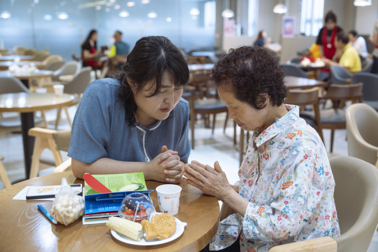 YTo1ODp7czo4OiJGaWxlTmFtZSI7czo0MDoiNzU2YjA0YzEtNDVlNS00YTg5LTk5ZmYtMzUzZGRlMzBlMzM2LmpwZyI7czoxMjoiRmlsZURhdGVUaW1lIjtpOjE3NTI3Mzg5OTk7czo4OiJGaWxlU2l6ZSI7aToxNDY2MTI5O3M6ODoiRmlsZVR5cGUiO2k6MjtzOjg6Ik1pbWVUeXBlIjtzOjEwOiJpbWFnZS9qcGVnIjtzOjEzOiJTZWN0aW9uc0ZvdW5kIjtzOjMwOiJBTllfVEFHLCBJRkQwLCBUSFVNQk5BSUwsIEVYSUYiO3M6ODoiQ09NUFVURUQiO2E6OTp7czo0OiJodG1sIjtzOjI2OiJ3aWR0aD0iMTc1MiIgaGVpZ2h0PSIxMTY4IiI7czo2OiJIZWlnaHQiO2k6MTE2ODtzOjU6IldpZHRoIjtpOjE3NTI7czo3OiJJc0NvbG9yIjtpOjE7czoxNzoiQnl0ZU9yZGVyTW90b3JvbGEiO2k6MDtzOjE1OiJBcGVydHVyZUZOdW1iZXIiO3M6NToiZi8yLjgiO3M6OToiQ29weXJpZ2h0IjtzOjQ6IllBQkMiO3M6MTg6IlRodW1ibmFpbC5GaWxlVHlwZSI7aToyO3M6MTg6IlRodW1ibmFpbC5NaW1lVHlwZSI7czoxMDoiaW1hZ2UvanBlZyI7fXM6NDoiTWFrZSI7czo0OiJTT05ZIjtzOjU6Ik1vZGVsIjtzOjg6IklMQ0UtN000IjtzOjExOiJYUmVzb2x1dGlvbiI7czo1OiIyNDAvMSI7czoxMToiWVJlc29sdXRpb24iO3M6NToiMjQwLzEiO3M6MTQ6IlJlc29sdXRpb25Vbml0IjtpOjI7czo4OiJTb2Z0d2FyZSI7czo1MDoiQWRvYmUgUGhvdG9zaG9wIExpZ2h0cm9vbSBDbGFzc2ljIDE0LjQgKE1hY2ludG9zaCkiO3M6ODoiRGF0ZVRpbWUiO3M6MTk6IjIwMjU6MDc6MTcgMTY6NTE6NDMiO3M6NjoiQXJ0aXN0IjtzOjc6IllBQkNfU0ciO3M6OToiQ29weXJpZ2h0IjtzOjQ6IllBQkMiO3M6MTY6IkV4aWZfSUZEX1BvaW50ZXIiO2k6MjUyO3M6OToiVEhVTUJOQUlMIjthOjY6e3M6MTE6IkNvbXByZXNzaW9uIjtpOjY7czoxMToiWFJlc29sdXRpb24iO3M6NDoiNzIvMSI7czoxMToiWVJlc29sdXRpb24iO3M6NDoiNzIvMSI7czoxNDoiUmVzb2x1dGlvblVuaXQiO2k6MjtzOjIxOiJKUEVHSW50ZXJjaGFuZ2VGb3JtYXQiO2k6MTAzODtzOjI3OiJKUEVHSW50ZXJjaGFuZ2VGb3JtYXRMZW5ndGgiO2k6MTg3NjY7fXM6MTI6IkV4cG9zdXJlVGltZSI7czo1OiIxLzIwMCI7czo3OiJGTnVtYmVyIjtzOjU6IjI4LzEwIjtzOjE1OiJFeHBvc3VyZVByb2dyYW0iO2k6MTtzOjE1OiJJU09TcGVlZFJhdGluZ3MiO2k6ODAwO3M6MTk6IlVuZGVmaW5lZFRhZzoweDg4MzAiO2k6MjtzOjE5OiJVbmRlZmluZWRUYWc6MHg4ODMyIjtpOjgwMDtzOjExOiJFeGlmVmVyc2lvbiI7czo0OiIwMjMyIjtzOjE2OiJEYXRlVGltZU9yaWdpbmFsIjtzOjE5OiIyMDI1OjA3OjE3IDExOjI1OjA3IjtzOjE3OiJEYXRlVGltZURpZ2l0aXplZCI7czoxOToiMjAyNTowNzoxNyAxMToyNTowNyI7czoxOToiVW5kZWZpbmVkVGFnOjB4OTAxMCI7czo2OiIrMDk6MDAiO3M6MTk6IlVuZGVmaW5lZFRhZzoweDkwMTEiO3M6NjoiKzA5OjAwIjtzOjE5OiJVbmRlZmluZWRUYWc6MHg5MDEyIjtzOjY6IiswOTowMCI7czoxNzoiU2h1dHRlclNwZWVkVmFsdWUiO3M6MTU6Ijc2NDM4NTYvMTAwMDAwMCI7czoxMzoiQXBlcnR1cmVWYWx1ZSI7czoxNToiMjk3MDg1NC8xMDAwMDAwIjtzOjE1OiJCcmlnaHRuZXNzVmFsdWUiO3M6OToiNjE1NC8yNTYwIjtzOjE3OiJFeHBvc3VyZUJpYXNWYWx1ZSI7czo0OiIwLzEwIjtzOjE2OiJNYXhBcGVydHVyZVZhbHVlIjtzOjc6Ijc2MC8yNTYiO3M6MTI6Ik1ldGVyaW5nTW9kZSI7aTo1O3M6MTE6IkxpZ2h0U291cmNlIjtpOjA7czo1OiJGbGFzaCI7aToxNjtzOjExOiJGb2NhbExlbmd0aCI7czo2OiI0MDAvMTAiO3M6MTg6IlN1YlNlY1RpbWVPcmlnaW5hbCI7czozOiI5MzciO3M6MTk6IlN1YlNlY1RpbWVEaWdpdGl6ZWQiO3M6MzoiOTM3IjtzOjEwOiJDb2xvclNwYWNlIjtpOjY1NTM1O3M6MjE6IkZvY2FsUGxhbmVYUmVzb2x1dGlvbiI7czoxNDoiNjQ0NDkzMzkvMzI3NjgiO3M6MjE6IkZvY2FsUGxhbmVZUmVzb2x1dGlvbiI7czoxNDoiNjQ0NDkzMzkvMzI3NjgiO3M6MjQ6IkZvY2FsUGxhbmVSZXNvbHV0aW9uVW5pdCI7aTozO3M6MTA6IkZpbGVTb3VyY2UiO3M6MToiAyI7czo5OiJTY2VuZVR5cGUiO3M6MToiASI7czoxNDoiQ3VzdG9tUmVuZGVyZWQiO2k6MDtzOjEyOiJFeHBvc3VyZU1vZGUiO2k6MTtzOjEyOiJXaGl0ZUJhbGFuY2UiO2k6MTtzOjE2OiJEaWdpdGFsWm9vbVJhdGlvIjtzOjU6IjE2LzE2IjtzOjIxOiJGb2NhbExlbmd0aEluMzVtbUZpbG0iO2k6NDA7czoxNjoiU2NlbmVDYXB0dXJlVHlwZSI7aTowO3M6ODoiQ29udHJhc3QiO2k6MDtzOjEwOiJTYXR1cmF0aW9uIjtpOjA7czo5OiJTaGFycG5lc3MiO2k6MDtzOjE5OiJVbmRlZmluZWRUYWc6MHhBNDMyIjthOjQ6e2k6MDtzOjY6IjI0MC8xMCI7aToxO3M6NjoiNzAwLzEwIjtpOjI7czo1OiIyOC8xMCI7aTozO3M6NToiMjgvMTAiO31zOjE5OiJVbmRlZmluZWRUYWc6MHhBNDM0IjtzOjIxOiJGRSAyNC03MG1tIEYyLjggR00gSUkiO30=