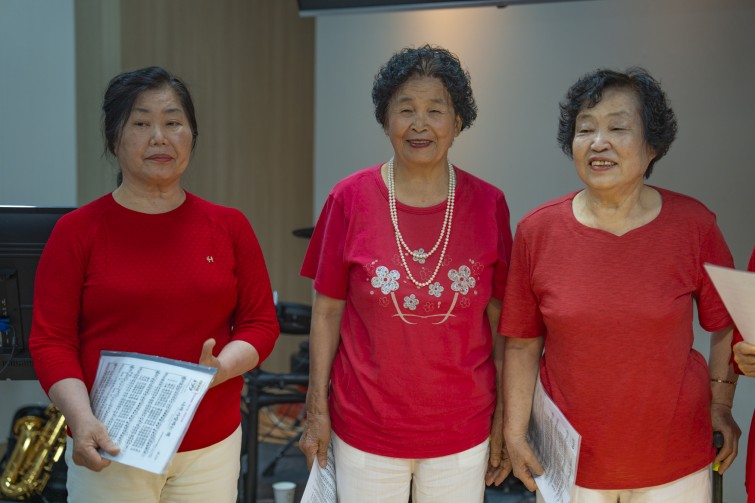 YTo1ODp7czo4OiJGaWxlTmFtZSI7czo0MDoiNzZkNDRiYzgtN2VkYy00MGMwLThkZjQtMzM5NzAyMDljY2E3LmpwZyI7czoxMjoiRmlsZURhdGVUaW1lIjtpOjE3NTEwMDAzMTM7czo4OiJGaWxlU2l6ZSI7aToxMzczOTI5O3M6ODoiRmlsZVR5cGUiO2k6MjtzOjg6Ik1pbWVUeXBlIjtzOjEwOiJpbWFnZS9qcGVnIjtzOjEzOiJTZWN0aW9uc0ZvdW5kIjtzOjMwOiJBTllfVEFHLCBJRkQwLCBUSFVNQk5BSUwsIEVYSUYiO3M6ODoiQ09NUFVURUQiO2E6OTp7czo0OiJodG1sIjtzOjI2OiJ3aWR0aD0iMTc1MiIgaGVpZ2h0PSIxMTY4IiI7czo2OiJIZWlnaHQiO2k6MTE2ODtzOjU6IldpZHRoIjtpOjE3NTI7czo3OiJJc0NvbG9yIjtpOjE7czoxNzoiQnl0ZU9yZGVyTW90b3JvbGEiO2k6MDtzOjE1OiJBcGVydHVyZUZOdW1iZXIiO3M6NToiZi8yLjgiO3M6OToiQ29weXJpZ2h0IjtzOjQ6IllBQkMiO3M6MTg6IlRodW1ibmFpbC5GaWxlVHlwZSI7aToyO3M6MTg6IlRodW1ibmFpbC5NaW1lVHlwZSI7czoxMDoiaW1hZ2UvanBlZyI7fXM6NDoiTWFrZSI7czo0OiJTT05ZIjtzOjU6Ik1vZGVsIjtzOjg6IklMQ0UtN000IjtzOjExOiJYUmVzb2x1dGlvbiI7czo1OiIyNDAvMSI7czoxMToiWVJlc29sdXRpb24iO3M6NToiMjQwLzEiO3M6MTQ6IlJlc29sdXRpb25Vbml0IjtpOjI7czo4OiJTb2Z0d2FyZSI7czo1MDoiQWRvYmUgUGhvdG9zaG9wIExpZ2h0cm9vbSBDbGFzc2ljIDE0LjQgKE1hY2ludG9zaCkiO3M6ODoiRGF0ZVRpbWUiO3M6MTk6IjIwMjU6MDY6MjcgMTM6NTY6MTkiO3M6NjoiQXJ0aXN0IjtzOjc6IllBQkNfU0ciO3M6OToiQ29weXJpZ2h0IjtzOjQ6IllBQkMiO3M6MTY6IkV4aWZfSUZEX1BvaW50ZXIiO2k6MjUyO3M6OToiVEhVTUJOQUlMIjthOjY6e3M6MTE6IkNvbXByZXNzaW9uIjtpOjY7czoxMToiWFJlc29sdXRpb24iO3M6NDoiNzIvMSI7czoxMToiWVJlc29sdXRpb24iO3M6NDoiNzIvMSI7czoxNDoiUmVzb2x1dGlvblVuaXQiO2k6MjtzOjIxOiJKUEVHSW50ZXJjaGFuZ2VGb3JtYXQiO2k6MTAzODtzOjI3OiJKUEVHSW50ZXJjaGFuZ2VGb3JtYXRMZW5ndGgiO2k6MTM3MjY7fXM6MTI6IkV4cG9zdXJlVGltZSI7czo1OiIxLzE2MCI7czo3OiJGTnVtYmVyIjtzOjU6IjI4LzEwIjtzOjE1OiJFeHBvc3VyZVByb2dyYW0iO2k6MTtzOjE1OiJJU09TcGVlZFJhdGluZ3MiO2k6MTYwO3M6MTk6IlVuZGVmaW5lZFRhZzoweDg4MzAiO2k6MjtzOjE5OiJVbmRlZmluZWRUYWc6MHg4ODMyIjtpOjE2MDtzOjExOiJFeGlmVmVyc2lvbiI7czo0OiIwMjMyIjtzOjE2OiJEYXRlVGltZU9yaWdpbmFsIjtzOjE5OiIyMDI1OjA2OjI3IDEwOjUxOjM4IjtzOjE3OiJEYXRlVGltZURpZ2l0aXplZCI7czoxOToiMjAyNTowNjoyNyAxMDo1MTozOCI7czoxOToiVW5kZWZpbmVkVGFnOjB4OTAxMCI7czo2OiIrMDk6MDAiO3M6MTk6IlVuZGVmaW5lZFRhZzoweDkwMTEiO3M6NjoiKzA5OjAwIjtzOjE5OiJVbmRlZmluZWRUYWc6MHg5MDEyIjtzOjY6IiswOTowMCI7czoxNzoiU2h1dHRlclNwZWVkVmFsdWUiO3M6MTU6IjczMjE5MjgvMTAwMDAwMCI7czoxMzoiQXBlcnR1cmVWYWx1ZSI7czoxNToiMjk3MDg1NC8xMDAwMDAwIjtzOjE1OiJCcmlnaHRuZXNzVmFsdWUiO3M6OToiNzEwNC8yNTYwIjtzOjE3OiJFeHBvc3VyZUJpYXNWYWx1ZSI7czo0OiIwLzEwIjtzOjE2OiJNYXhBcGVydHVyZVZhbHVlIjtzOjc6Ijc2MC8yNTYiO3M6MTI6Ik1ldGVyaW5nTW9kZSI7aTo1O3M6MTE6IkxpZ2h0U291cmNlIjtpOjA7czo1OiJGbGFzaCI7aToxMztzOjExOiJGb2NhbExlbmd0aCI7czo2OiI3MDAvMTAiO3M6MTg6IlN1YlNlY1RpbWVPcmlnaW5hbCI7czozOiIwODIiO3M6MTk6IlN1YlNlY1RpbWVEaWdpdGl6ZWQiO3M6MzoiMDgyIjtzOjEwOiJDb2xvclNwYWNlIjtpOjY1NTM1O3M6MjE6IkZvY2FsUGxhbmVYUmVzb2x1dGlvbiI7czoxNDoiNjQ0NDkzMzkvMzI3NjgiO3M6MjE6IkZvY2FsUGxhbmVZUmVzb2x1dGlvbiI7czoxNDoiNjQ0NDkzMzkvMzI3NjgiO3M6MjQ6IkZvY2FsUGxhbmVSZXNvbHV0aW9uVW5pdCI7aTozO3M6MTA6IkZpbGVTb3VyY2UiO3M6MToiAyI7czo5OiJTY2VuZVR5cGUiO3M6MToiASI7czoxNDoiQ3VzdG9tUmVuZGVyZWQiO2k6MDtzOjEyOiJFeHBvc3VyZU1vZGUiO2k6MTtzOjEyOiJXaGl0ZUJhbGFuY2UiO2k6MTtzOjE2OiJEaWdpdGFsWm9vbVJhdGlvIjtzOjU6IjE2LzE2IjtzOjIxOiJGb2NhbExlbmd0aEluMzVtbUZpbG0iO2k6NzA7czoxNjoiU2NlbmVDYXB0dXJlVHlwZSI7aTowO3M6ODoiQ29udHJhc3QiO2k6MDtzOjEwOiJTYXR1cmF0aW9uIjtpOjA7czo5OiJTaGFycG5lc3MiO2k6MDtzOjE5OiJVbmRlZmluZWRUYWc6MHhBNDMyIjthOjQ6e2k6MDtzOjY6IjI0MC8xMCI7aToxO3M6NjoiNzAwLzEwIjtpOjI7czo1OiIyOC8xMCI7aTozO3M6NToiMjgvMTAiO31zOjE5OiJVbmRlZmluZWRUYWc6MHhBNDM0IjtzOjIxOiJGRSAyNC03MG1tIEYyLjggR00gSUkiO30=