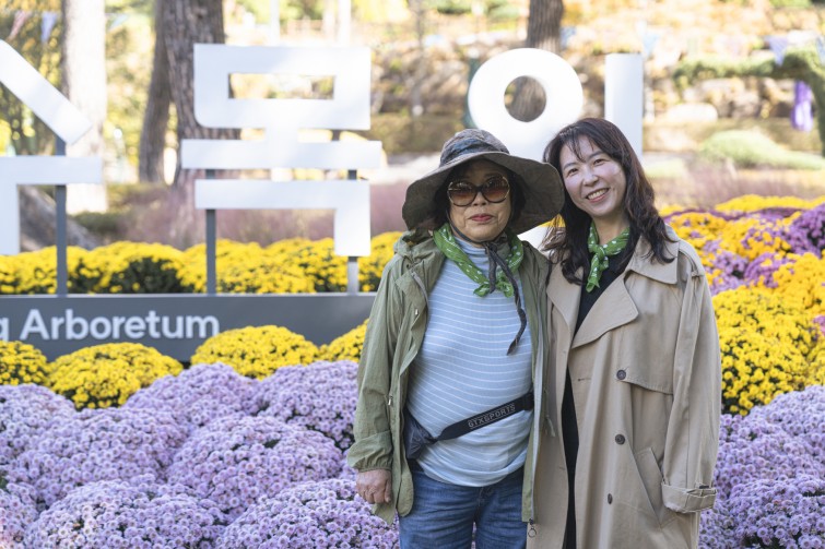 YTo1ODp7czo4OiJGaWxlTmFtZSI7czo0MDoiNzcyYTY1NGEtYjU2OC00ZjAyLTg5NGUtYjRjMjM4MjkzZDRkLmpwZyI7czoxMjoiRmlsZURhdGVUaW1lIjtpOjE3NjEyOTgwNzI7czo4OiJGaWxlU2l6ZSI7aToxNTk3MDc5O3M6ODoiRmlsZVR5cGUiO2k6MjtzOjg6Ik1pbWVUeXBlIjtzOjEwOiJpbWFnZS9qcGVnIjtzOjEzOiJTZWN0aW9uc0ZvdW5kIjtzOjMwOiJBTllfVEFHLCBJRkQwLCBUSFVNQk5BSUwsIEVYSUYiO3M6ODoiQ09NUFVURUQiO2E6OTp7czo0OiJodG1sIjtzOjI2OiJ3aWR0aD0iMTc1MiIgaGVpZ2h0PSIxMTY4IiI7czo2OiJIZWlnaHQiO2k6MTE2ODtzOjU6IldpZHRoIjtpOjE3NTI7czo3OiJJc0NvbG9yIjtpOjE7czoxNzoiQnl0ZU9yZGVyTW90b3JvbGEiO2k6MDtzOjE1OiJBcGVydHVyZUZOdW1iZXIiO3M6NToiZi8yLjgiO3M6OToiQ29weXJpZ2h0IjtzOjQ6IllBQkMiO3M6MTg6IlRodW1ibmFpbC5GaWxlVHlwZSI7aToyO3M6MTg6IlRodW1ibmFpbC5NaW1lVHlwZSI7czoxMDoiaW1hZ2UvanBlZyI7fXM6NDoiTWFrZSI7czo0OiJTT05ZIjtzOjU6Ik1vZGVsIjtzOjg6IklMQ0UtN000IjtzOjExOiJYUmVzb2x1dGlvbiI7czo1OiIyNDAvMSI7czoxMToiWVJlc29sdXRpb24iO3M6NToiMjQwLzEiO3M6MTQ6IlJlc29sdXRpb25Vbml0IjtpOjI7czo4OiJTb2Z0d2FyZSI7czo1MjoiQWRvYmUgUGhvdG9zaG9wIExpZ2h0cm9vbSBDbGFzc2ljIDE0LjUuMSAoTWFjaW50b3NoKSI7czo4OiJEYXRlVGltZSI7czoxOToiMjAyNToxMDoyNCAxODoyMzo1NiI7czo2OiJBcnRpc3QiO3M6NzoiWUFCQ19TRyI7czo5OiJDb3B5cmlnaHQiO3M6NDoiWUFCQyI7czoxNjoiRXhpZl9JRkRfUG9pbnRlciI7aToyNTQ7czo5OiJUSFVNQk5BSUwiO2E6Njp7czoxMToiQ29tcHJlc3Npb24iO2k6NjtzOjExOiJYUmVzb2x1dGlvbiI7czo0OiI3Mi8xIjtzOjExOiJZUmVzb2x1dGlvbiI7czo0OiI3Mi8xIjtzOjE0OiJSZXNvbHV0aW9uVW5pdCI7aToyO3M6MjE6IkpQRUdJbnRlcmNoYW5nZUZvcm1hdCI7aToxMDQwO3M6Mjc6IkpQRUdJbnRlcmNoYW5nZUZvcm1hdExlbmd0aCI7aToyMTQwMDt9czoxMjoiRXhwb3N1cmVUaW1lIjtzOjY6IjEvMTAwMCI7czo3OiJGTnVtYmVyIjtzOjU6IjI4LzEwIjtzOjE1OiJFeHBvc3VyZVByb2dyYW0iO2k6MTtzOjE1OiJJU09TcGVlZFJhdGluZ3MiO2k6MzIwO3M6MTk6IlVuZGVmaW5lZFRhZzoweDg4MzAiO2k6MjtzOjE5OiJVbmRlZmluZWRUYWc6MHg4ODMyIjtpOjMyMDtzOjExOiJFeGlmVmVyc2lvbiI7czo0OiIwMjMyIjtzOjE2OiJEYXRlVGltZU9yaWdpbmFsIjtzOjE5OiIyMDI1OjEwOjI0IDEwOjEyOjAxIjtzOjE3OiJEYXRlVGltZURpZ2l0aXplZCI7czoxOToiMjAyNToxMDoyNCAxMDoxMjowMSI7czoxOToiVW5kZWZpbmVkVGFnOjB4OTAxMCI7czo2OiIrMDk6MDAiO3M6MTk6IlVuZGVmaW5lZFRhZzoweDkwMTEiO3M6NjoiKzA5OjAwIjtzOjE5OiJVbmRlZmluZWRUYWc6MHg5MDEyIjtzOjY6IiswOTowMCI7czoxNzoiU2h1dHRlclNwZWVkVmFsdWUiO3M6MTU6Ijk5NjU3ODQvMTAwMDAwMCI7czoxMzoiQXBlcnR1cmVWYWx1ZSI7czoxNToiMjk3MDg1NC8xMDAwMDAwIjtzOjE1OiJCcmlnaHRuZXNzVmFsdWUiO3M6MTA6IjE3Mzc0LzI1NjAiO3M6MTc6IkV4cG9zdXJlQmlhc1ZhbHVlIjtzOjQ6IjAvMTAiO3M6MTY6Ik1heEFwZXJ0dXJlVmFsdWUiO3M6NzoiNzYwLzI1NiI7czoxMjoiTWV0ZXJpbmdNb2RlIjtpOjU7czoxMToiTGlnaHRTb3VyY2UiO2k6MjU1O3M6NToiRmxhc2giO2k6MTY7czoxMToiRm9jYWxMZW5ndGgiO3M6NjoiNjkwLzEwIjtzOjE4OiJTdWJTZWNUaW1lT3JpZ2luYWwiO3M6MzoiODYxIjtzOjE5OiJTdWJTZWNUaW1lRGlnaXRpemVkIjtzOjM6Ijg2MSI7czoxMDoiQ29sb3JTcGFjZSI7aTo2NTUzNTtzOjIxOiJGb2NhbFBsYW5lWFJlc29sdXRpb24iO3M6MTQ6IjY0NDQ5MzM5LzMyNzY4IjtzOjIxOiJGb2NhbFBsYW5lWVJlc29sdXRpb24iO3M6MTQ6IjY0NDQ5MzM5LzMyNzY4IjtzOjI0OiJGb2NhbFBsYW5lUmVzb2x1dGlvblVuaXQiO2k6MztzOjEwOiJGaWxlU291cmNlIjtzOjE6IgMiO3M6OToiU2NlbmVUeXBlIjtzOjE6IgEiO3M6MTQ6IkN1c3RvbVJlbmRlcmVkIjtpOjA7czoxMjoiRXhwb3N1cmVNb2RlIjtpOjE7czoxMjoiV2hpdGVCYWxhbmNlIjtpOjE7czoxNjoiRGlnaXRhbFpvb21SYXRpbyI7czo1OiIxNi8xNiI7czoyMToiRm9jYWxMZW5ndGhJbjM1bW1GaWxtIjtpOjY5O3M6MTY6IlNjZW5lQ2FwdHVyZVR5cGUiO2k6MDtzOjg6IkNvbnRyYXN0IjtpOjA7czoxMDoiU2F0dXJhdGlvbiI7aTowO3M6OToiU2hhcnBuZXNzIjtpOjA7czoxOToiVW5kZWZpbmVkVGFnOjB4QTQzMiI7YTo0OntpOjA7czo2OiIyNDAvMTAiO2k6MTtzOjY6IjcwMC8xMCI7aToyO3M6NToiMjgvMTAiO2k6MztzOjU6IjI4LzEwIjt9czoxOToiVW5kZWZpbmVkVGFnOjB4QTQzNCI7czoyMToiRkUgMjQtNzBtbSBGMi44IEdNIElJIjt9