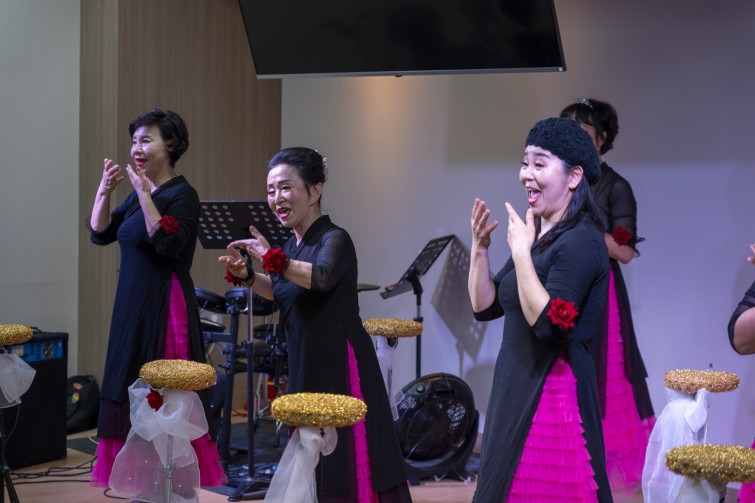 YTo1ODp7czo4OiJGaWxlTmFtZSI7czo0MDoiN2E5NjgwNmEtNzkxNy00NDIwLTlmOTctNzk3MWNiYWIwMDZiLmpwZyI7czoxMjoiRmlsZURhdGVUaW1lIjtpOjE3NjQzMTg1NzE7czo4OiJGaWxlU2l6ZSI7aToxMTY5MTE2O3M6ODoiRmlsZVR5cGUiO2k6MjtzOjg6Ik1pbWVUeXBlIjtzOjEwOiJpbWFnZS9qcGVnIjtzOjEzOiJTZWN0aW9uc0ZvdW5kIjtzOjMwOiJBTllfVEFHLCBJRkQwLCBUSFVNQk5BSUwsIEVYSUYiO3M6ODoiQ09NUFVURUQiO2E6OTp7czo0OiJodG1sIjtzOjI2OiJ3aWR0aD0iMTc0NCIgaGVpZ2h0PSIxMTYzIiI7czo2OiJIZWlnaHQiO2k6MTE2MztzOjU6IldpZHRoIjtpOjE3NDQ7czo3OiJJc0NvbG9yIjtpOjE7czoxNzoiQnl0ZU9yZGVyTW90b3JvbGEiO2k6MDtzOjE1OiJBcGVydHVyZUZOdW1iZXIiO3M6NToiZi80LjAiO3M6OToiQ29weXJpZ2h0IjtzOjQ6IllBQkMiO3M6MTg6IlRodW1ibmFpbC5GaWxlVHlwZSI7aToyO3M6MTg6IlRodW1ibmFpbC5NaW1lVHlwZSI7czoxMDoiaW1hZ2UvanBlZyI7fXM6NDoiTWFrZSI7czo0OiJTT05ZIjtzOjU6Ik1vZGVsIjtzOjg6IklMQ0UtN000IjtzOjExOiJYUmVzb2x1dGlvbiI7czo1OiIyNDAvMSI7czoxMToiWVJlc29sdXRpb24iO3M6NToiMjQwLzEiO3M6MTQ6IlJlc29sdXRpb25Vbml0IjtpOjI7czo4OiJTb2Z0d2FyZSI7czo1MjoiQWRvYmUgUGhvdG9zaG9wIExpZ2h0cm9vbSBDbGFzc2ljIDE1LjAuMSAoTWFjaW50b3NoKSI7czo4OiJEYXRlVGltZSI7czoxOToiMjAyNToxMToyOCAxNzowMjowOCI7czo2OiJBcnRpc3QiO3M6NzoiWUFCQ19TRyI7czo5OiJDb3B5cmlnaHQiO3M6NDoiWUFCQyI7czoxNjoiRXhpZl9JRkRfUG9pbnRlciI7aToyNTQ7czo5OiJUSFVNQk5BSUwiO2E6Njp7czoxMToiQ29tcHJlc3Npb24iO2k6NjtzOjExOiJYUmVzb2x1dGlvbiI7czo0OiI3Mi8xIjtzOjExOiJZUmVzb2x1dGlvbiI7czo0OiI3Mi8xIjtzOjE0OiJSZXNvbHV0aW9uVW5pdCI7aToyO3M6MjE6IkpQRUdJbnRlcmNoYW5nZUZvcm1hdCI7aToxMDQwO3M6Mjc6IkpQRUdJbnRlcmNoYW5nZUZvcm1hdExlbmd0aCI7aToxMzk2ODt9czoxMjoiRXhwb3N1cmVUaW1lIjtzOjU6IjEvMTAwIjtzOjc6IkZOdW1iZXIiO3M6MzoiNC8xIjtzOjE1OiJFeHBvc3VyZVByb2dyYW0iO2k6MTtzOjE1OiJJU09TcGVlZFJhdGluZ3MiO2k6MzIwO3M6MTk6IlVuZGVmaW5lZFRhZzoweDg4MzAiO2k6MjtzOjE5OiJVbmRlZmluZWRUYWc6MHg4ODMyIjtpOjMyMDtzOjExOiJFeGlmVmVyc2lvbiI7czo0OiIwMjMyIjtzOjE2OiJEYXRlVGltZU9yaWdpbmFsIjtzOjE5OiIyMDI1OjExOjI4IDEwOjQ0OjI4IjtzOjE3OiJEYXRlVGltZURpZ2l0aXplZCI7czoxOToiMjAyNToxMToyOCAxMDo0NDoyOCI7czoxOToiVW5kZWZpbmVkVGFnOjB4OTAxMCI7czo2OiIrMDk6MDAiO3M6MTk6IlVuZGVmaW5lZFRhZzoweDkwMTEiO3M6NjoiKzA5OjAwIjtzOjE5OiJVbmRlZmluZWRUYWc6MHg5MDEyIjtzOjY6IiswOTowMCI7czoxNzoiU2h1dHRlclNwZWVkVmFsdWUiO3M6MTU6IjY2NDM4NTYvMTAwMDAwMCI7czoxMzoiQXBlcnR1cmVWYWx1ZSI7czozOiI0LzEiO3M6MTU6IkJyaWdodG5lc3NWYWx1ZSI7czo5OiI3MDY0LzI1NjAiO3M6MTc6IkV4cG9zdXJlQmlhc1ZhbHVlIjtzOjQ6IjAvMTAiO3M6MTY6Ik1heEFwZXJ0dXJlVmFsdWUiO3M6ODoiMTAyNC8yNTYiO3M6MTI6Ik1ldGVyaW5nTW9kZSI7aTo1O3M6MTE6IkxpZ2h0U291cmNlIjtpOjA7czo1OiJGbGFzaCI7aToxNjtzOjExOiJGb2NhbExlbmd0aCI7czo2OiI3ODAvMTAiO3M6MTg6IlN1YlNlY1RpbWVPcmlnaW5hbCI7czozOiI4NTIiO3M6MTk6IlN1YlNlY1RpbWVEaWdpdGl6ZWQiO3M6MzoiODUyIjtzOjEwOiJDb2xvclNwYWNlIjtpOjY1NTM1O3M6MjE6IkZvY2FsUGxhbmVYUmVzb2x1dGlvbiI7czoxNDoiNjQ0NDkzMzkvMzI3NjgiO3M6MjE6IkZvY2FsUGxhbmVZUmVzb2x1dGlvbiI7czoxNDoiNjQ0NDkzMzkvMzI3NjgiO3M6MjQ6IkZvY2FsUGxhbmVSZXNvbHV0aW9uVW5pdCI7aTozO3M6MTA6IkZpbGVTb3VyY2UiO3M6MToiAyI7czo5OiJTY2VuZVR5cGUiO3M6MToiASI7czoxNDoiQ3VzdG9tUmVuZGVyZWQiO2k6MDtzOjEyOiJFeHBvc3VyZU1vZGUiO2k6MTtzOjEyOiJXaGl0ZUJhbGFuY2UiO2k6MTtzOjE2OiJEaWdpdGFsWm9vbVJhdGlvIjtzOjU6IjE2LzE2IjtzOjIxOiJGb2NhbExlbmd0aEluMzVtbUZpbG0iO2k6Nzg7czoxNjoiU2NlbmVDYXB0dXJlVHlwZSI7aTowO3M6ODoiQ29udHJhc3QiO2k6MDtzOjEwOiJTYXR1cmF0aW9uIjtpOjA7czo5OiJTaGFycG5lc3MiO2k6MDtzOjE5OiJVbmRlZmluZWRUYWc6MHhBNDMyIjthOjQ6e2k6MDtzOjY6IjI0MC8xMCI7aToxO3M6NzoiMTA1MC8xMCI7aToyO3M6NToiNDAvMTAiO2k6MztzOjU6IjQwLzEwIjt9czoxOToiVW5kZWZpbmVkVGFnOjB4QTQzNCI7czoyMDoiRkUgMjQtMTA1bW0gRjQgRyBPU1MiO30=