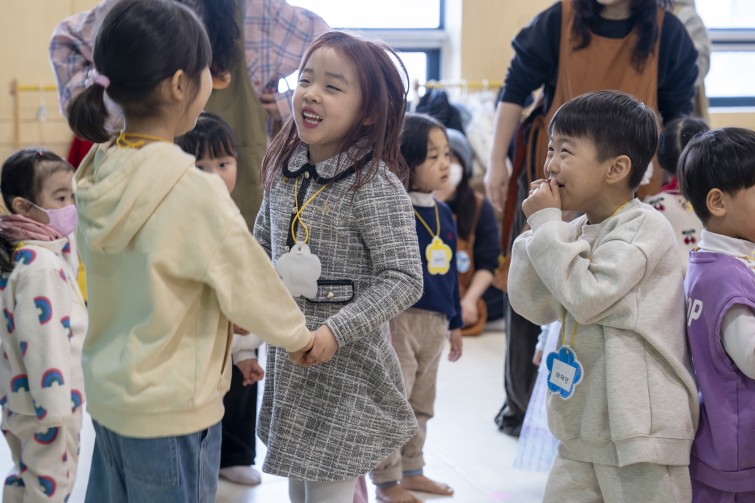 YTo1ODp7czo4OiJGaWxlTmFtZSI7czo0MDoiN2JkMmVlYjgtNTVjNS00NTk3LWE5ZjAtMmQxMTM5MTVhNDA4LmpwZyI7czoxMjoiRmlsZURhdGVUaW1lIjtpOjE3Njc2NjY1ODc7czo4OiJGaWxlU2l6ZSI7aToxMjI1OTU5O3M6ODoiRmlsZVR5cGUiO2k6MjtzOjg6Ik1pbWVUeXBlIjtzOjEwOiJpbWFnZS9qcGVnIjtzOjEzOiJTZWN0aW9uc0ZvdW5kIjtzOjMwOiJBTllfVEFHLCBJRkQwLCBUSFVNQk5BSUwsIEVYSUYiO3M6ODoiQ09NUFVURUQiO2E6OTp7czo0OiJodG1sIjtzOjI2OiJ3aWR0aD0iMTY1NSIgaGVpZ2h0PSIxMTAzIiI7czo2OiJIZWlnaHQiO2k6MTEwMztzOjU6IldpZHRoIjtpOjE2NTU7czo3OiJJc0NvbG9yIjtpOjE7czoxNzoiQnl0ZU9yZGVyTW90b3JvbGEiO2k6MDtzOjE1OiJBcGVydHVyZUZOdW1iZXIiO3M6NToiZi80LjAiO3M6OToiQ29weXJpZ2h0IjtzOjQ6IllBQkMiO3M6MTg6IlRodW1ibmFpbC5GaWxlVHlwZSI7aToyO3M6MTg6IlRodW1ibmFpbC5NaW1lVHlwZSI7czoxMDoiaW1hZ2UvanBlZyI7fXM6NDoiTWFrZSI7czo0OiJTT05ZIjtzOjU6Ik1vZGVsIjtzOjg6IklMQ0UtN000IjtzOjExOiJYUmVzb2x1dGlvbiI7czo1OiIyNDAvMSI7czoxMToiWVJlc29sdXRpb24iO3M6NToiMjQwLzEiO3M6MTQ6IlJlc29sdXRpb25Vbml0IjtpOjI7czo4OiJTb2Z0d2FyZSI7czo1MDoiQWRvYmUgUGhvdG9zaG9wIExpZ2h0cm9vbSBDbGFzc2ljIDE1LjEgKE1hY2ludG9zaCkiO3M6ODoiRGF0ZVRpbWUiO3M6MTk6IjIwMjY6MDE6MDYgMTE6MjY6MzMiO3M6NjoiQXJ0aXN0IjtzOjc6IllBQkNfU0ciO3M6OToiQ29weXJpZ2h0IjtzOjQ6IllBQkMiO3M6MTY6IkV4aWZfSUZEX1BvaW50ZXIiO2k6MjUyO3M6OToiVEhVTUJOQUlMIjthOjY6e3M6MTE6IkNvbXByZXNzaW9uIjtpOjY7czoxMToiWFJlc29sdXRpb24iO3M6NDoiNzIvMSI7czoxMToiWVJlc29sdXRpb24iO3M6NDoiNzIvMSI7czoxNDoiUmVzb2x1dGlvblVuaXQiO2k6MjtzOjIxOiJKUEVHSW50ZXJjaGFuZ2VGb3JtYXQiO2k6MTAzODtzOjI3OiJKUEVHSW50ZXJjaGFuZ2VGb3JtYXRMZW5ndGgiO2k6MTc1MjY7fXM6MTI6IkV4cG9zdXJlVGltZSI7czo1OiIxLzE2MCI7czo3OiJGTnVtYmVyIjtzOjM6IjQvMSI7czoxNToiRXhwb3N1cmVQcm9ncmFtIjtpOjE7czoxNToiSVNPU3BlZWRSYXRpbmdzIjtpOjUwMDtzOjE5OiJVbmRlZmluZWRUYWc6MHg4ODMwIjtpOjI7czoxOToiVW5kZWZpbmVkVGFnOjB4ODgzMiI7aTo1MDA7czoxMToiRXhpZlZlcnNpb24iO3M6NDoiMDIzMiI7czoxNjoiRGF0ZVRpbWVPcmlnaW5hbCI7czoxOToiMjAyNjowMTowNCAxMjowNDozOSI7czoxNzoiRGF0ZVRpbWVEaWdpdGl6ZWQiO3M6MTk6IjIwMjY6MDE6MDQgMTI6MDQ6MzkiO3M6MTk6IlVuZGVmaW5lZFRhZzoweDkwMTAiO3M6NjoiKzA5OjAwIjtzOjE5OiJVbmRlZmluZWRUYWc6MHg5MDExIjtzOjY6IiswOTowMCI7czoxOToiVW5kZWZpbmVkVGFnOjB4OTAxMiI7czo2OiIrMDk6MDAiO3M6MTc6IlNodXR0ZXJTcGVlZFZhbHVlIjtzOjE1OiI3MzIxOTI4LzEwMDAwMDAiO3M6MTM6IkFwZXJ0dXJlVmFsdWUiO3M6MzoiNC8xIjtzOjE1OiJCcmlnaHRuZXNzVmFsdWUiO3M6OToiODk3NC8yNTYwIjtzOjE3OiJFeHBvc3VyZUJpYXNWYWx1ZSI7czo0OiIwLzEwIjtzOjE2OiJNYXhBcGVydHVyZVZhbHVlIjtzOjc6Ijc2MC8yNTYiO3M6MTI6Ik1ldGVyaW5nTW9kZSI7aTo1O3M6MTE6IkxpZ2h0U291cmNlIjtpOjA7czo1OiJGbGFzaCI7aToxNjtzOjExOiJGb2NhbExlbmd0aCI7czo2OiI2ODAvMTAiO3M6MTg6IlN1YlNlY1RpbWVPcmlnaW5hbCI7czozOiI0ODAiO3M6MTk6IlN1YlNlY1RpbWVEaWdpdGl6ZWQiO3M6MzoiNDgwIjtzOjEwOiJDb2xvclNwYWNlIjtpOjY1NTM1O3M6MjE6IkZvY2FsUGxhbmVYUmVzb2x1dGlvbiI7czoxNDoiNjQ0NDkzMzkvMzI3NjgiO3M6MjE6IkZvY2FsUGxhbmVZUmVzb2x1dGlvbiI7czoxNDoiNjQ0NDkzMzkvMzI3NjgiO3M6MjQ6IkZvY2FsUGxhbmVSZXNvbHV0aW9uVW5pdCI7aTozO3M6MTA6IkZpbGVTb3VyY2UiO3M6MToiAyI7czo5OiJTY2VuZVR5cGUiO3M6MToiASI7czoxNDoiQ3VzdG9tUmVuZGVyZWQiO2k6MDtzOjEyOiJFeHBvc3VyZU1vZGUiO2k6MTtzOjEyOiJXaGl0ZUJhbGFuY2UiO2k6MDtzOjE2OiJEaWdpdGFsWm9vbVJhdGlvIjtzOjU6IjE2LzE2IjtzOjIxOiJGb2NhbExlbmd0aEluMzVtbUZpbG0iO2k6Njg7czoxNjoiU2NlbmVDYXB0dXJlVHlwZSI7aTowO3M6ODoiQ29udHJhc3QiO2k6MDtzOjEwOiJTYXR1cmF0aW9uIjtpOjA7czo5OiJTaGFycG5lc3MiO2k6MDtzOjE5OiJVbmRlZmluZWRUYWc6MHhBNDMyIjthOjQ6e2k6MDtzOjY6IjI0MC8xMCI7aToxO3M6NjoiNzAwLzEwIjtpOjI7czo1OiIyOC8xMCI7aTozO3M6NToiMjgvMTAiO31zOjE5OiJVbmRlZmluZWRUYWc6MHhBNDM0IjtzOjIxOiJGRSAyNC03MG1tIEYyLjggR00gSUkiO30=