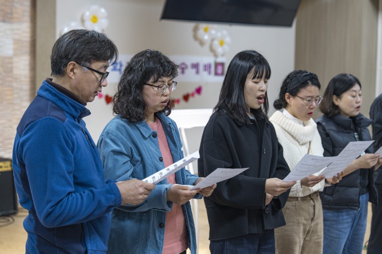 YTo1ODp7czo4OiJGaWxlTmFtZSI7czo0MDoiN2M4N2JlM2EtODEyOS00MmYxLTgzODAtMGRmMjYwN2IxNGFkLmpwZyI7czoxMjoiRmlsZURhdGVUaW1lIjtpOjE3NDM0NzUzMDk7czo4OiJGaWxlU2l6ZSI7aToyMDg1OTg1O3M6ODoiRmlsZVR5cGUiO2k6MjtzOjg6Ik1pbWVUeXBlIjtzOjEwOiJpbWFnZS9qcGVnIjtzOjEzOiJTZWN0aW9uc0ZvdW5kIjtzOjMwOiJBTllfVEFHLCBJRkQwLCBUSFVNQk5BSUwsIEVYSUYiO3M6ODoiQ09NUFVURUQiO2E6OTp7czo0OiJodG1sIjtzOjI2OiJ3aWR0aD0iMTc1MiIgaGVpZ2h0PSIxMTY4IiI7czo2OiJIZWlnaHQiO2k6MTE2ODtzOjU6IldpZHRoIjtpOjE3NTI7czo3OiJJc0NvbG9yIjtpOjE7czoxNzoiQnl0ZU9yZGVyTW90b3JvbGEiO2k6MDtzOjE1OiJBcGVydHVyZUZOdW1iZXIiO3M6NToiZi8yLjgiO3M6OToiQ29weXJpZ2h0IjtzOjQ6IllBQkMiO3M6MTg6IlRodW1ibmFpbC5GaWxlVHlwZSI7aToyO3M6MTg6IlRodW1ibmFpbC5NaW1lVHlwZSI7czoxMDoiaW1hZ2UvanBlZyI7fXM6NDoiTWFrZSI7czo0OiJTT05ZIjtzOjU6Ik1vZGVsIjtzOjg6IklMQ0UtN000IjtzOjExOiJYUmVzb2x1dGlvbiI7czo1OiIyNDAvMSI7czoxMToiWVJlc29sdXRpb24iO3M6NToiMjQwLzEiO3M6MTQ6IlJlc29sdXRpb25Vbml0IjtpOjI7czo4OiJTb2Z0d2FyZSI7czo1MDoiQWRvYmUgUGhvdG9zaG9wIExpZ2h0cm9vbSBDbGFzc2ljIDE0LjIgKE1hY2ludG9zaCkiO3M6ODoiRGF0ZVRpbWUiO3M6MTk6IjIwMjU6MDQ6MDEgMTE6MzY6MzIiO3M6NjoiQXJ0aXN0IjtzOjc6IllBQkNfU0ciO3M6OToiQ29weXJpZ2h0IjtzOjQ6IllBQkMiO3M6MTY6IkV4aWZfSUZEX1BvaW50ZXIiO2k6MjUyO3M6OToiVEhVTUJOQUlMIjthOjY6e3M6MTE6IkNvbXByZXNzaW9uIjtpOjY7czoxMToiWFJlc29sdXRpb24iO3M6NDoiNzIvMSI7czoxMToiWVJlc29sdXRpb24iO3M6NDoiNzIvMSI7czoxNDoiUmVzb2x1dGlvblVuaXQiO2k6MjtzOjIxOiJKUEVHSW50ZXJjaGFuZ2VGb3JtYXQiO2k6MTAzODtzOjI3OiJKUEVHSW50ZXJjaGFuZ2VGb3JtYXRMZW5ndGgiO2k6MTYwMjU7fXM6MTI6IkV4cG9zdXJlVGltZSI7czo0OiIxLzYwIjtzOjc6IkZOdW1iZXIiO3M6NToiMjgvMTAiO3M6MTU6IkV4cG9zdXJlUHJvZ3JhbSI7aToxO3M6MTU6IklTT1NwZWVkUmF0aW5ncyI7aTozMjA7czoxOToiVW5kZWZpbmVkVGFnOjB4ODgzMCI7aToyO3M6MTk6IlVuZGVmaW5lZFRhZzoweDg4MzIiO2k6MzIwO3M6MTE6IkV4aWZWZXJzaW9uIjtzOjQ6IjAyMzIiO3M6MTY6IkRhdGVUaW1lT3JpZ2luYWwiO3M6MTk6IjIwMjU6MDM6MjIgMTM6MDQ6MDEiO3M6MTc6IkRhdGVUaW1lRGlnaXRpemVkIjtzOjE5OiIyMDI1OjAzOjIyIDEzOjA0OjAxIjtzOjE5OiJVbmRlZmluZWRUYWc6MHg5MDEwIjtzOjY6IiswOTowMCI7czoxOToiVW5kZWZpbmVkVGFnOjB4OTAxMSI7czo2OiIrMDk6MDAiO3M6MTk6IlVuZGVmaW5lZFRhZzoweDkwMTIiO3M6NjoiKzA5OjAwIjtzOjE3OiJTaHV0dGVyU3BlZWRWYWx1ZSI7czoxNToiNTkwNjg5MS8xMDAwMDAwIjtzOjEzOiJBcGVydHVyZVZhbHVlIjtzOjE1OiIyOTcwODU0LzEwMDAwMDAiO3M6MTU6IkJyaWdodG5lc3NWYWx1ZSI7czo5OiIzODM0LzI1NjAiO3M6MTc6IkV4cG9zdXJlQmlhc1ZhbHVlIjtzOjQ6IjAvMTAiO3M6MTY6Ik1heEFwZXJ0dXJlVmFsdWUiO3M6NzoiNzYwLzI1NiI7czoxMjoiTWV0ZXJpbmdNb2RlIjtpOjU7czoxMToiTGlnaHRTb3VyY2UiO2k6MDtzOjU6IkZsYXNoIjtpOjEzO3M6MTE6IkZvY2FsTGVuZ3RoIjtzOjY6IjcwMC8xMCI7czoxODoiU3ViU2VjVGltZU9yaWdpbmFsIjtzOjM6IjM0MyI7czoxOToiU3ViU2VjVGltZURpZ2l0aXplZCI7czozOiIzNDMiO3M6MTA6IkNvbG9yU3BhY2UiO2k6NjU1MzU7czoyMToiRm9jYWxQbGFuZVhSZXNvbHV0aW9uIjtzOjE0OiI2NDQ0OTMzOS8zMjc2OCI7czoyMToiRm9jYWxQbGFuZVlSZXNvbHV0aW9uIjtzOjE0OiI2NDQ0OTMzOS8zMjc2OCI7czoyNDoiRm9jYWxQbGFuZVJlc29sdXRpb25Vbml0IjtpOjM7czoxMDoiRmlsZVNvdXJjZSI7czoxOiIDIjtzOjk6IlNjZW5lVHlwZSI7czoxOiIBIjtzOjE0OiJDdXN0b21SZW5kZXJlZCI7aTowO3M6MTI6IkV4cG9zdXJlTW9kZSI7aToxO3M6MTI6IldoaXRlQmFsYW5jZSI7aTowO3M6MTY6IkRpZ2l0YWxab29tUmF0aW8iO3M6NToiMTYvMTYiO3M6MjE6IkZvY2FsTGVuZ3RoSW4zNW1tRmlsbSI7aTo3MDtzOjE2OiJTY2VuZUNhcHR1cmVUeXBlIjtpOjA7czo4OiJDb250cmFzdCI7aTowO3M6MTA6IlNhdHVyYXRpb24iO2k6MDtzOjk6IlNoYXJwbmVzcyI7aTowO3M6MTk6IlVuZGVmaW5lZFRhZzoweEE0MzIiO2E6NDp7aTowO3M6NjoiMjQwLzEwIjtpOjE7czo2OiI3MDAvMTAiO2k6MjtzOjU6IjI4LzEwIjtpOjM7czo1OiIyOC8xMCI7fXM6MTk6IlVuZGVmaW5lZFRhZzoweEE0MzQiO3M6MjE6IkZFIDI0LTcwbW0gRjIuOCBHTSBJSSI7fQ==