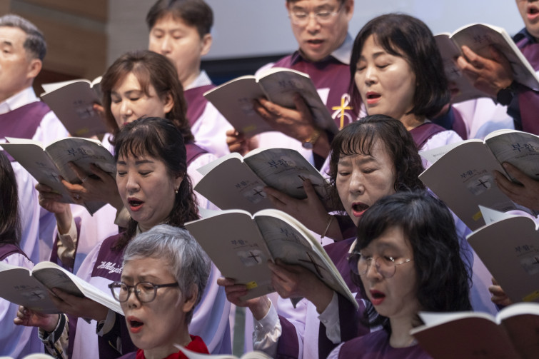 YTo1ODp7czo4OiJGaWxlTmFtZSI7czo0MDoiN2U4NGU1ZGYtMDkwNy00ZmNhLTgxNTUtZTdiNzc0MTI1ZGFiLmpwZyI7czoxMjoiRmlsZURhdGVUaW1lIjtpOjE3NDUxMjk3NDM7czo4OiJGaWxlU2l6ZSI7aToxMjEwOTAwO3M6ODoiRmlsZVR5cGUiO2k6MjtzOjg6Ik1pbWVUeXBlIjtzOjEwOiJpbWFnZS9qcGVnIjtzOjEzOiJTZWN0aW9uc0ZvdW5kIjtzOjMwOiJBTllfVEFHLCBJRkQwLCBUSFVNQk5BSUwsIEVYSUYiO3M6ODoiQ09NUFVURUQiO2E6OTp7czo0OiJodG1sIjtzOjI2OiJ3aWR0aD0iMTc1MiIgaGVpZ2h0PSIxMTY4IiI7czo2OiJIZWlnaHQiO2k6MTE2ODtzOjU6IldpZHRoIjtpOjE3NTI7czo3OiJJc0NvbG9yIjtpOjE7czoxNzoiQnl0ZU9yZGVyTW90b3JvbGEiO2k6MDtzOjE1OiJBcGVydHVyZUZOdW1iZXIiO3M6NToiZi80LjAiO3M6OToiQ29weXJpZ2h0IjtzOjQ6IllBQkMiO3M6MTg6IlRodW1ibmFpbC5GaWxlVHlwZSI7aToyO3M6MTg6IlRodW1ibmFpbC5NaW1lVHlwZSI7czoxMDoiaW1hZ2UvanBlZyI7fXM6NDoiTWFrZSI7czo0OiJTT05ZIjtzOjU6Ik1vZGVsIjtzOjg6IklMQ0UtN000IjtzOjExOiJYUmVzb2x1dGlvbiI7czo1OiIyNDAvMSI7czoxMToiWVJlc29sdXRpb24iO3M6NToiMjQwLzEiO3M6MTQ6IlJlc29sdXRpb25Vbml0IjtpOjI7czo4OiJTb2Z0d2FyZSI7czo1MDoiQWRvYmUgUGhvdG9zaG9wIExpZ2h0cm9vbSBDbGFzc2ljIDE0LjIgKE1hY2ludG9zaCkiO3M6ODoiRGF0ZVRpbWUiO3M6MTk6IjIwMjU6MDQ6MjAgMTU6MDE6MjAiO3M6NjoiQXJ0aXN0IjtzOjc6IllBQkNfU0ciO3M6OToiQ29weXJpZ2h0IjtzOjQ6IllBQkMiO3M6MTY6IkV4aWZfSUZEX1BvaW50ZXIiO2k6MjUyO3M6OToiVEhVTUJOQUlMIjthOjY6e3M6MTE6IkNvbXByZXNzaW9uIjtpOjY7czoxMToiWFJlc29sdXRpb24iO3M6NDoiNzIvMSI7czoxMToiWVJlc29sdXRpb24iO3M6NDoiNzIvMSI7czoxNDoiUmVzb2x1dGlvblVuaXQiO2k6MjtzOjIxOiJKUEVHSW50ZXJjaGFuZ2VGb3JtYXQiO2k6MTAzODtzOjI3OiJKUEVHSW50ZXJjaGFuZ2VGb3JtYXRMZW5ndGgiO2k6MTgzMjE7fXM6MTI6IkV4cG9zdXJlVGltZSI7czo0OiIxLzYwIjtzOjc6IkZOdW1iZXIiO3M6MzoiNC8xIjtzOjE1OiJFeHBvc3VyZVByb2dyYW0iO2k6MTtzOjE1OiJJU09TcGVlZFJhdGluZ3MiO2k6MTAwMDtzOjE5OiJVbmRlZmluZWRUYWc6MHg4ODMwIjtpOjI7czoxOToiVW5kZWZpbmVkVGFnOjB4ODgzMiI7aToxMDAwO3M6MTE6IkV4aWZWZXJzaW9uIjtzOjQ6IjAyMzIiO3M6MTY6IkRhdGVUaW1lT3JpZ2luYWwiO3M6MTk6IjIwMjU6MDQ6MjAgMTI6Mjg6MDAiO3M6MTc6IkRhdGVUaW1lRGlnaXRpemVkIjtzOjE5OiIyMDI1OjA0OjIwIDEyOjI4OjAwIjtzOjE5OiJVbmRlZmluZWRUYWc6MHg5MDEwIjtzOjY6IiswOTowMCI7czoxOToiVW5kZWZpbmVkVGFnOjB4OTAxMSI7czo2OiIrMDk6MDAiO3M6MTk6IlVuZGVmaW5lZFRhZzoweDkwMTIiO3M6NjoiKzA5OjAwIjtzOjE3OiJTaHV0dGVyU3BlZWRWYWx1ZSI7czoxNToiNTkwNjg5MS8xMDAwMDAwIjtzOjEzOiJBcGVydHVyZVZhbHVlIjtzOjM6IjQvMSI7czoxNToiQnJpZ2h0bmVzc1ZhbHVlIjtzOjk6IjMyMjQvMjU2MCI7czoxNzoiRXhwb3N1cmVCaWFzVmFsdWUiO3M6NDoiMC8xMCI7czoxNjoiTWF4QXBlcnR1cmVWYWx1ZSI7czo4OiIxMDI0LzI1NiI7czoxMjoiTWV0ZXJpbmdNb2RlIjtpOjU7czoxMToiTGlnaHRTb3VyY2UiO2k6MDtzOjU6IkZsYXNoIjtpOjE2O3M6MTE6IkZvY2FsTGVuZ3RoIjtzOjc6IjExOTAvMTAiO3M6MTg6IlN1YlNlY1RpbWVPcmlnaW5hbCI7czozOiI3MzMiO3M6MTk6IlN1YlNlY1RpbWVEaWdpdGl6ZWQiO3M6MzoiNzMzIjtzOjEwOiJDb2xvclNwYWNlIjtpOjY1NTM1O3M6MjE6IkZvY2FsUGxhbmVYUmVzb2x1dGlvbiI7czoxNDoiNjQ0NDkzMzkvMzI3NjgiO3M6MjE6IkZvY2FsUGxhbmVZUmVzb2x1dGlvbiI7czoxNDoiNjQ0NDkzMzkvMzI3NjgiO3M6MjQ6IkZvY2FsUGxhbmVSZXNvbHV0aW9uVW5pdCI7aTozO3M6MTA6IkZpbGVTb3VyY2UiO3M6MToiAyI7czo5OiJTY2VuZVR5cGUiO3M6MToiASI7czoxNDoiQ3VzdG9tUmVuZGVyZWQiO2k6MDtzOjEyOiJFeHBvc3VyZU1vZGUiO2k6MTtzOjEyOiJXaGl0ZUJhbGFuY2UiO2k6MDtzOjE2OiJEaWdpdGFsWm9vbVJhdGlvIjtzOjU6IjE2LzE2IjtzOjIxOiJGb2NhbExlbmd0aEluMzVtbUZpbG0iO2k6MTE5O3M6MTY6IlNjZW5lQ2FwdHVyZVR5cGUiO2k6MDtzOjg6IkNvbnRyYXN0IjtpOjA7czoxMDoiU2F0dXJhdGlvbiI7aTowO3M6OToiU2hhcnBuZXNzIjtpOjA7czoxOToiVW5kZWZpbmVkVGFnOjB4QTQzMiI7YTo0OntpOjA7czo2OiI3MDAvMTAiO2k6MTtzOjc6IjIwMDAvMTAiO2k6MjtzOjU6IjQwLzEwIjtpOjM7czo1OiI0MC8xMCI7fXM6MTk6IlVuZGVmaW5lZFRhZzoweEE0MzQiO3M6MjA6IkZFIDcwLTIwMG1tIEY0IEcgT1NTIjt9