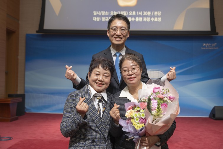 YTo1ODp7czo4OiJGaWxlTmFtZSI7czo0MDoiN2VlMThkNWQtNjBjNC00NGU4LWFlZjUtMmQ5MWNhNzdiMGVhLmpwZyI7czoxMjoiRmlsZURhdGVUaW1lIjtpOjE3Njg4ODY1ODI7czo4OiJGaWxlU2l6ZSI7aToxMTA1MTQ5O3M6ODoiRmlsZVR5cGUiO2k6MjtzOjg6Ik1pbWVUeXBlIjtzOjEwOiJpbWFnZS9qcGVnIjtzOjEzOiJTZWN0aW9uc0ZvdW5kIjtzOjMwOiJBTllfVEFHLCBJRkQwLCBUSFVNQk5BSUwsIEVYSUYiO3M6ODoiQ09NUFVURUQiO2E6OTp7czo0OiJodG1sIjtzOjI2OiJ3aWR0aD0iMTcxMiIgaGVpZ2h0PSIxMTQxIiI7czo2OiJIZWlnaHQiO2k6MTE0MTtzOjU6IldpZHRoIjtpOjE3MTI7czo3OiJJc0NvbG9yIjtpOjE7czoxNzoiQnl0ZU9yZGVyTW90b3JvbGEiO2k6MDtzOjE1OiJBcGVydHVyZUZOdW1iZXIiO3M6NToiZi8zLjUiO3M6OToiQ29weXJpZ2h0IjtzOjQ6IllBQkMiO3M6MTg6IlRodW1ibmFpbC5GaWxlVHlwZSI7aToyO3M6MTg6IlRodW1ibmFpbC5NaW1lVHlwZSI7czoxMDoiaW1hZ2UvanBlZyI7fXM6NDoiTWFrZSI7czo0OiJTT05ZIjtzOjU6Ik1vZGVsIjtzOjg6IklMQ0UtN000IjtzOjExOiJYUmVzb2x1dGlvbiI7czo1OiIyNDAvMSI7czoxMToiWVJlc29sdXRpb24iO3M6NToiMjQwLzEiO3M6MTQ6IlJlc29sdXRpb25Vbml0IjtpOjI7czo4OiJTb2Z0d2FyZSI7czo1MjoiQWRvYmUgUGhvdG9zaG9wIExpZ2h0cm9vbSBDbGFzc2ljIDE0LjEuMSAoTWFjaW50b3NoKSI7czo4OiJEYXRlVGltZSI7czoxOToiMjAyNjowMToxOSAyMToyOTowMyI7czo2OiJBcnRpc3QiO3M6NzoiWUFCQ19TRyI7czo5OiJDb3B5cmlnaHQiO3M6NDoiWUFCQyI7czoxNjoiRXhpZl9JRkRfUG9pbnRlciI7aToyNTQ7czo5OiJUSFVNQk5BSUwiO2E6Njp7czoxMToiQ29tcHJlc3Npb24iO2k6NjtzOjExOiJYUmVzb2x1dGlvbiI7czo0OiI3Mi8xIjtzOjExOiJZUmVzb2x1dGlvbiI7czo0OiI3Mi8xIjtzOjE0OiJSZXNvbHV0aW9uVW5pdCI7aToyO3M6MjE6IkpQRUdJbnRlcmNoYW5nZUZvcm1hdCI7aToxMDQwO3M6Mjc6IkpQRUdJbnRlcmNoYW5nZUZvcm1hdExlbmd0aCI7aToxMzgyODt9czoxMjoiRXhwb3N1cmVUaW1lIjtzOjU6IjEvMTAwIjtzOjc6IkZOdW1iZXIiO3M6NToiMzUvMTAiO3M6MTU6IkV4cG9zdXJlUHJvZ3JhbSI7aToxO3M6MTU6IklTT1NwZWVkUmF0aW5ncyI7aToxMjU7czoxOToiVW5kZWZpbmVkVGFnOjB4ODgzMCI7aToyO3M6MTk6IlVuZGVmaW5lZFRhZzoweDg4MzIiO2k6MTI1O3M6MTE6IkV4aWZWZXJzaW9uIjtzOjQ6IjAyMzIiO3M6MTY6IkRhdGVUaW1lT3JpZ2luYWwiO3M6MTk6IjIwMjY6MDE6MTggMTQ6NTk6MDAiO3M6MTc6IkRhdGVUaW1lRGlnaXRpemVkIjtzOjE5OiIyMDI2OjAxOjE4IDE0OjU5OjAwIjtzOjE5OiJVbmRlZmluZWRUYWc6MHg5MDEwIjtzOjY6IiswOTowMCI7czoxOToiVW5kZWZpbmVkVGFnOjB4OTAxMSI7czo2OiIrMDk6MDAiO3M6MTk6IlVuZGVmaW5lZFRhZzoweDkwMTIiO3M6NjoiKzA5OjAwIjtzOjE3OiJTaHV0dGVyU3BlZWRWYWx1ZSI7czoxNToiNjY0Mzg1Ni8xMDAwMDAwIjtzOjEzOiJBcGVydHVyZVZhbHVlIjtzOjEzOiIzNjE0NzEvMTAwMDAwIjtzOjE1OiJCcmlnaHRuZXNzVmFsdWUiO3M6OToiODcxNC8yNTYwIjtzOjE3OiJFeHBvc3VyZUJpYXNWYWx1ZSI7czo0OiIwLzEwIjtzOjE2OiJNYXhBcGVydHVyZVZhbHVlIjtzOjc6Ijc2MC8yNTYiO3M6MTI6Ik1ldGVyaW5nTW9kZSI7aTo1O3M6MTE6IkxpZ2h0U291cmNlIjtpOjI1NTtzOjU6IkZsYXNoIjtpOjEzO3M6MTE6IkZvY2FsTGVuZ3RoIjtzOjY6IjQxMC8xMCI7czoxODoiU3ViU2VjVGltZU9yaWdpbmFsIjtzOjM6IjI5NiI7czoxOToiU3ViU2VjVGltZURpZ2l0aXplZCI7czozOiIyOTYiO3M6MTA6IkNvbG9yU3BhY2UiO2k6NjU1MzU7czoyMToiRm9jYWxQbGFuZVhSZXNvbHV0aW9uIjtzOjE0OiI2NDQ0OTMzOS8zMjc2OCI7czoyMToiRm9jYWxQbGFuZVlSZXNvbHV0aW9uIjtzOjE0OiI2NDQ0OTMzOS8zMjc2OCI7czoyNDoiRm9jYWxQbGFuZVJlc29sdXRpb25Vbml0IjtpOjM7czoxMDoiRmlsZVNvdXJjZSI7czoxOiIDIjtzOjk6IlNjZW5lVHlwZSI7czoxOiIBIjtzOjE0OiJDdXN0b21SZW5kZXJlZCI7aTowO3M6MTI6IkV4cG9zdXJlTW9kZSI7aToxO3M6MTI6IldoaXRlQmFsYW5jZSI7aToxO3M6MTY6IkRpZ2l0YWxab29tUmF0aW8iO3M6NToiMTYvMTYiO3M6MjE6IkZvY2FsTGVuZ3RoSW4zNW1tRmlsbSI7aTo0MTtzOjE2OiJTY2VuZUNhcHR1cmVUeXBlIjtpOjA7czo4OiJDb250cmFzdCI7aToxO3M6MTA6IlNhdHVyYXRpb24iO2k6MTtzOjk6IlNoYXJwbmVzcyI7aTowO3M6MTk6IlVuZGVmaW5lZFRhZzoweEE0MzIiO2E6NDp7aTowO3M6NjoiMjQwLzEwIjtpOjE7czo2OiI3MDAvMTAiO2k6MjtzOjU6IjI4LzEwIjtpOjM7czo1OiIyOC8xMCI7fXM6MTk6IlVuZGVmaW5lZFRhZzoweEE0MzQiO3M6MjE6IkZFIDI0LTcwbW0gRjIuOCBHTSBJSSI7fQ==